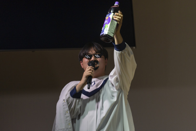 YTo1ODp7czo4OiJGaWxlTmFtZSI7czo0MDoiODBlNGJlOGQtMzVhMC00NDBlLTkyNzAtMDdhYTQyMjQwNTcxLmpwZyI7czoxMjoiRmlsZURhdGVUaW1lIjtpOjE3NjczMzM2Mzc7czo4OiJGaWxlU2l6ZSI7aToxMDMzMjUyO3M6ODoiRmlsZVR5cGUiO2k6MjtzOjg6Ik1pbWVUeXBlIjtzOjEwOiJpbWFnZS9qcGVnIjtzOjEzOiJTZWN0aW9uc0ZvdW5kIjtzOjMwOiJBTllfVEFHLCBJRkQwLCBUSFVNQk5BSUwsIEVYSUYiO3M6ODoiQ09NUFVURUQiO2E6OTp7czo0OiJodG1sIjtzOjI2OiJ3aWR0aD0iMTc1MiIgaGVpZ2h0PSIxMTY4IiI7czo2OiJIZWlnaHQiO2k6MTE2ODtzOjU6IldpZHRoIjtpOjE3NTI7czo3OiJJc0NvbG9yIjtpOjE7czoxNzoiQnl0ZU9yZGVyTW90b3JvbGEiO2k6MDtzOjE1OiJBcGVydHVyZUZOdW1iZXIiO3M6NToiZi80LjAiO3M6OToiQ29weXJpZ2h0IjtzOjQ6IllBQkMiO3M6MTg6IlRodW1ibmFpbC5GaWxlVHlwZSI7aToyO3M6MTg6IlRodW1ibmFpbC5NaW1lVHlwZSI7czoxMDoiaW1hZ2UvanBlZyI7fXM6NDoiTWFrZSI7czo0OiJTT05ZIjtzOjU6Ik1vZGVsIjtzOjg6IklMQ0UtN000IjtzOjExOiJYUmVzb2x1dGlvbiI7czo1OiIyNDAvMSI7czoxMToiWVJlc29sdXRpb24iO3M6NToiMjQwLzEiO3M6MTQ6IlJlc29sdXRpb25Vbml0IjtpOjI7czo4OiJTb2Z0d2FyZSI7czo1MDoiQWRvYmUgUGhvdG9zaG9wIExpZ2h0cm9vbSBDbGFzc2ljIDE1LjEgKE1hY2ludG9zaCkiO3M6ODoiRGF0ZVRpbWUiO3M6MTk6IjIwMjY6MDE6MDIgMTQ6NTY6MDciO3M6NjoiQXJ0aXN0IjtzOjc6IllBQkNfU0ciO3M6OToiQ29weXJpZ2h0IjtzOjQ6IllBQkMiO3M6MTY6IkV4aWZfSUZEX1BvaW50ZXIiO2k6MjUyO3M6OToiVEhVTUJOQUlMIjthOjY6e3M6MTE6IkNvbXByZXNzaW9uIjtpOjY7czoxMToiWFJlc29sdXRpb24iO3M6NDoiNzIvMSI7czoxMToiWVJlc29sdXRpb24iO3M6NDoiNzIvMSI7czoxNDoiUmVzb2x1dGlvblVuaXQiO2k6MjtzOjIxOiJKUEVHSW50ZXJjaGFuZ2VGb3JtYXQiO2k6MTAzODtzOjI3OiJKUEVHSW50ZXJjaGFuZ2VGb3JtYXRMZW5ndGgiO2k6NzA0Nzt9czoxMjoiRXhwb3N1cmVUaW1lIjtzOjU6IjEvMTYwIjtzOjc6IkZOdW1iZXIiO3M6MzoiNC8xIjtzOjE1OiJFeHBvc3VyZVByb2dyYW0iO2k6MTtzOjE1OiJJU09TcGVlZFJhdGluZ3MiO2k6NjQwO3M6MTk6IlVuZGVmaW5lZFRhZzoweDg4MzAiO2k6MjtzOjE5OiJVbmRlZmluZWRUYWc6MHg4ODMyIjtpOjY0MDtzOjExOiJFeGlmVmVyc2lvbiI7czo0OiIwMjMyIjtzOjE2OiJEYXRlVGltZU9yaWdpbmFsIjtzOjE5OiIyMDI1OjEyOjMxIDIxOjEzOjA0IjtzOjE3OiJEYXRlVGltZURpZ2l0aXplZCI7czoxOToiMjAyNToxMjozMSAyMToxMzowNCI7czoxOToiVW5kZWZpbmVkVGFnOjB4OTAxMCI7czo2OiIrMDk6MDAiO3M6MTk6IlVuZGVmaW5lZFRhZzoweDkwMTEiO3M6NjoiKzA5OjAwIjtzOjE5OiJVbmRlZmluZWRUYWc6MHg5MDEyIjtzOjY6IiswOTowMCI7czoxNzoiU2h1dHRlclNwZWVkVmFsdWUiO3M6MTU6IjczMjE5MjgvMTAwMDAwMCI7czoxMzoiQXBlcnR1cmVWYWx1ZSI7czozOiI0LzEiO3M6MTU6IkJyaWdodG5lc3NWYWx1ZSI7czo5OiIxOTE0LzI1NjAiO3M6MTc6IkV4cG9zdXJlQmlhc1ZhbHVlIjtzOjQ6IjAvMTAiO3M6MTY6Ik1heEFwZXJ0dXJlVmFsdWUiO3M6ODoiMTAyNC8yNTYiO3M6MTI6Ik1ldGVyaW5nTW9kZSI7aTo1O3M6MTE6IkxpZ2h0U291cmNlIjtpOjA7czo1OiJGbGFzaCI7aToxNjtzOjExOiJGb2NhbExlbmd0aCI7czo3OiIyMDAwLzEwIjtzOjE4OiJTdWJTZWNUaW1lT3JpZ2luYWwiO3M6MzoiMDQ1IjtzOjE5OiJTdWJTZWNUaW1lRGlnaXRpemVkIjtzOjM6IjA0NSI7czoxMDoiQ29sb3JTcGFjZSI7aTo2NTUzNTtzOjIxOiJGb2NhbFBsYW5lWFJlc29sdXRpb24iO3M6MTQ6IjY0NDQ5MzM5LzMyNzY4IjtzOjIxOiJGb2NhbFBsYW5lWVJlc29sdXRpb24iO3M6MTQ6IjY0NDQ5MzM5LzMyNzY4IjtzOjI0OiJGb2NhbFBsYW5lUmVzb2x1dGlvblVuaXQiO2k6MztzOjEwOiJGaWxlU291cmNlIjtzOjE6IgMiO3M6OToiU2NlbmVUeXBlIjtzOjE6IgEiO3M6MTQ6IkN1c3RvbVJlbmRlcmVkIjtpOjA7czoxMjoiRXhwb3N1cmVNb2RlIjtpOjE7czoxMjoiV2hpdGVCYWxhbmNlIjtpOjA7czoxNjoiRGlnaXRhbFpvb21SYXRpbyI7czo1OiIxNi8xNiI7czoyMToiRm9jYWxMZW5ndGhJbjM1bW1GaWxtIjtpOjIwMDtzOjE2OiJTY2VuZUNhcHR1cmVUeXBlIjtpOjA7czo4OiJDb250cmFzdCI7aTowO3M6MTA6IlNhdHVyYXRpb24iO2k6MDtzOjk6IlNoYXJwbmVzcyI7aTowO3M6MTk6IlVuZGVmaW5lZFRhZzoweEE0MzIiO2E6NDp7aTowO3M6NjoiNzAwLzEwIjtpOjE7czo3OiIyMDAwLzEwIjtpOjI7czo1OiI0MC8xMCI7aTozO3M6NToiNDAvMTAiO31zOjE5OiJVbmRlZmluZWRUYWc6MHhBNDM0IjtzOjIwOiJGRSA3MC0yMDBtbSBGNCBHIE9TUyI7fQ==