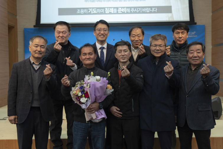 YTo1Nzp7czo4OiJGaWxlTmFtZSI7czo0MDoiODNmODc5ZWQtNjFhNS00MDYwLWE1MDctNGFlYTRhODlhYzEzLmpwZyI7czoxMjoiRmlsZURhdGVUaW1lIjtpOjE3MDE3NDQ5NDQ7czo4OiJGaWxlU2l6ZSI7aToxNzcyNjAzO3M6ODoiRmlsZVR5cGUiO2k6MjtzOjg6Ik1pbWVUeXBlIjtzOjEwOiJpbWFnZS9qcGVnIjtzOjEzOiJTZWN0aW9uc0ZvdW5kIjtzOjMwOiJBTllfVEFHLCBJRkQwLCBUSFVNQk5BSUwsIEVYSUYiO3M6ODoiQ09NUFVURUQiO2E6MTA6e3M6NDoiaHRtbCI7czoyNjoid2lkdGg9IjI0MDYiIGhlaWdodD0iMTYwNCIiO3M6NjoiSGVpZ2h0IjtpOjE2MDQ7czo1OiJXaWR0aCI7aToyNDA2O3M6NzoiSXNDb2xvciI7aToxO3M6MTc6IkJ5dGVPcmRlck1vdG9yb2xhIjtpOjA7czo4OiJDQ0RXaWR0aCI7czo0OiIxMm1tIjtzOjE1OiJBcGVydHVyZUZOdW1iZXIiO3M6NToiZi80LjAiO3M6OToiQ29weXJpZ2h0IjtzOjQ6IllBQkMiO3M6MTg6IlRodW1ibmFpbC5GaWxlVHlwZSI7aToyO3M6MTg6IlRodW1ibmFpbC5NaW1lVHlwZSI7czoxMDoiaW1hZ2UvanBlZyI7fXM6NDoiTWFrZSI7czo0OiJTT05ZIjtzOjU6Ik1vZGVsIjtzOjg6IklMQ0UtN000IjtzOjExOiJYUmVzb2x1dGlvbiI7czo1OiIyNDAvMSI7czoxMToiWVJlc29sdXRpb24iO3M6NToiMjQwLzEiO3M6MTQ6IlJlc29sdXRpb25Vbml0IjtpOjI7czo4OiJTb2Z0d2FyZSI7czo1MjoiQWRvYmUgUGhvdG9zaG9wIExpZ2h0cm9vbSBDbGFzc2ljIDEzLjAuMSAoTWFjaW50b3NoKSI7czo4OiJEYXRlVGltZSI7czoxOToiMjAyMzoxMjowNSAxMTowOTo1NCI7czo2OiJBcnRpc3QiO3M6NzoiWUFCQ19TRyI7czoxNjoiWUNiQ3JQb3NpdGlvbmluZyI7aToyO3M6MTk6IlJlZmVyZW5jZUJsYWNrV2hpdGUiO2E6Njp7aTowO3M6MzoiMC8xIjtpOjE7czo1OiIyNTUvMSI7aToyO3M6NToiMTI4LzEiO2k6MztzOjU6IjI1NS8xIjtpOjQ7czo1OiIxMjgvMSI7aTo1O3M6NToiMjU1LzEiO31zOjk6IkNvcHlyaWdodCI7czo0OiJZQUJDIjtzOjE2OiJFeGlmX0lGRF9Qb2ludGVyIjtpOjMyNjtzOjk6IlRIVU1CTkFJTCI7YTo2OntzOjExOiJDb21wcmVzc2lvbiI7aTo2O3M6MTE6IlhSZXNvbHV0aW9uIjtzOjU6IjI0MC8xIjtzOjExOiJZUmVzb2x1dGlvbiI7czo1OiIyNDAvMSI7czoxNDoiUmVzb2x1dGlvblVuaXQiO2k6MjtzOjIxOiJKUEVHSW50ZXJjaGFuZ2VGb3JtYXQiO2k6OTk4O3M6Mjc6IkpQRUdJbnRlcmNoYW5nZUZvcm1hdExlbmd0aCI7aToxNTc1Njt9czoxMjoiRXhwb3N1cmVUaW1lIjtzOjU6IjEvMTYwIjtzOjc6IkZOdW1iZXIiO3M6MzoiNC8xIjtzOjE1OiJFeHBvc3VyZVByb2dyYW0iO2k6MTtzOjE1OiJJU09TcGVlZFJhdGluZ3MiO2k6NTAwO3M6MTE6IkV4aWZWZXJzaW9uIjtzOjQ6IjAyMjEiO3M6MTY6IkRhdGVUaW1lT3JpZ2luYWwiO3M6MTk6IjIwMjM6MTI6MDMgMTE6MTI6NTAiO3M6MTc6IkRhdGVUaW1lRGlnaXRpemVkIjtzOjE5OiIyMDIzOjEyOjAzIDExOjEyOjUwIjtzOjIzOiJDb21wb25lbnRzQ29uZmlndXJhdGlvbiI7czo0OiIBAgMAIjtzOjE3OiJTaHV0dGVyU3BlZWRWYWx1ZSI7czoxNToiNzMyMTkyOC8xMDAwMDAwIjtzOjEzOiJBcGVydHVyZVZhbHVlIjtzOjM6IjQvMSI7czoxNToiQnJpZ2h0bmVzc1ZhbHVlIjtzOjk6IjU1NjQvMjU2MCI7czoxNzoiRXhwb3N1cmVCaWFzVmFsdWUiO3M6NDoiMC8xMCI7czoxNjoiTWF4QXBlcnR1cmVWYWx1ZSI7czo4OiIxMDI0LzI1NiI7czoxMjoiTWV0ZXJpbmdNb2RlIjtpOjU7czoxMToiTGlnaHRTb3VyY2UiO2k6MDtzOjU6IkZsYXNoIjtpOjE2O3M6MTE6IkZvY2FsTGVuZ3RoIjtzOjY6IjQyMC8xMCI7czoxODoiU3ViU2VjVGltZU9yaWdpbmFsIjtzOjM6IjEzNyI7czoxOToiU3ViU2VjVGltZURpZ2l0aXplZCI7czozOiIxMzciO3M6MTU6IkZsYXNoUGl4VmVyc2lvbiI7czo0OiIwMTAwIjtzOjEwOiJDb2xvclNwYWNlIjtpOjY1NTM1O3M6MTQ6IkV4aWZJbWFnZVdpZHRoIjtpOjI0MDY7czoxNToiRXhpZkltYWdlTGVuZ3RoIjtpOjE2MDQ7czoyMToiRm9jYWxQbGFuZVhSZXNvbHV0aW9uIjtzOjE0OiI2NDQ0OTMzOS8zMjc2OCI7czoyMToiRm9jYWxQbGFuZVlSZXNvbHV0aW9uIjtzOjE0OiI2NDQ0OTMzOS8zMjc2OCI7czoyNDoiRm9jYWxQbGFuZVJlc29sdXRpb25Vbml0IjtpOjM7czoxMDoiRmlsZVNvdXJjZSI7czoxOiIDIjtzOjk6IlNjZW5lVHlwZSI7czoxOiIBIjtzOjE0OiJDdXN0b21SZW5kZXJlZCI7aTowO3M6MTI6IkV4cG9zdXJlTW9kZSI7aToxO3M6MTI6IldoaXRlQmFsYW5jZSI7aToxO3M6MTY6IkRpZ2l0YWxab29tUmF0aW8iO3M6NToiMTYvMTYiO3M6MjE6IkZvY2FsTGVuZ3RoSW4zNW1tRmlsbSI7aTo0MjtzOjE2OiJTY2VuZUNhcHR1cmVUeXBlIjtpOjA7czo4OiJDb250cmFzdCI7aTowO3M6MTA6IlNhdHVyYXRpb24iO2k6MDtzOjk6IlNoYXJwbmVzcyI7aTowO30=