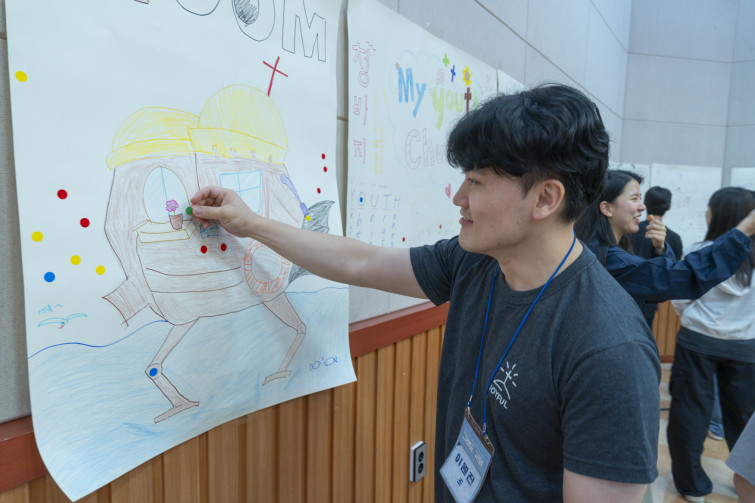 YTo1ODp7czo4OiJGaWxlTmFtZSI7czo0MDoiOGNmZDA4YTYtOGI3Zi00YWQ5LWE4YWYtOGI4Y2Y1NjIyMWMyLmpwZyI7czoxMjoiRmlsZURhdGVUaW1lIjtpOjE3NTEzMzQwODA7czo4OiJGaWxlU2l6ZSI7aToxMTc5MDQ2O3M6ODoiRmlsZVR5cGUiO2k6MjtzOjg6Ik1pbWVUeXBlIjtzOjEwOiJpbWFnZS9qcGVnIjtzOjEzOiJTZWN0aW9uc0ZvdW5kIjtzOjMwOiJBTllfVEFHLCBJRkQwLCBUSFVNQk5BSUwsIEVYSUYiO3M6ODoiQ09NUFVURUQiO2E6OTp7czo0OiJodG1sIjtzOjI2OiJ3aWR0aD0iMTc1MiIgaGVpZ2h0PSIxMTY4IiI7czo2OiJIZWlnaHQiO2k6MTE2ODtzOjU6IldpZHRoIjtpOjE3NTI7czo3OiJJc0NvbG9yIjtpOjE7czoxNzoiQnl0ZU9yZGVyTW90b3JvbGEiO2k6MDtzOjE1OiJBcGVydHVyZUZOdW1iZXIiO3M6NToiZi81LjAiO3M6OToiQ29weXJpZ2h0IjtzOjQ6IllBQkMiO3M6MTg6IlRodW1ibmFpbC5GaWxlVHlwZSI7aToyO3M6MTg6IlRodW1ibmFpbC5NaW1lVHlwZSI7czoxMDoiaW1hZ2UvanBlZyI7fXM6NDoiTWFrZSI7czo0OiJTT05ZIjtzOjU6Ik1vZGVsIjtzOjg6IklMQ0UtN000IjtzOjExOiJYUmVzb2x1dGlvbiI7czo1OiIyNDAvMSI7czoxMToiWVJlc29sdXRpb24iO3M6NToiMjQwLzEiO3M6MTQ6IlJlc29sdXRpb25Vbml0IjtpOjI7czo4OiJTb2Z0d2FyZSI7czo1MDoiQWRvYmUgUGhvdG9zaG9wIExpZ2h0cm9vbSBDbGFzc2ljIDE0LjQgKE1hY2ludG9zaCkiO3M6ODoiRGF0ZVRpbWUiO3M6MTk6IjIwMjU6MDc6MDEgMTA6MzE6NDgiO3M6NjoiQXJ0aXN0IjtzOjc6IllBQkNfU0ciO3M6OToiQ29weXJpZ2h0IjtzOjQ6IllBQkMiO3M6MTY6IkV4aWZfSUZEX1BvaW50ZXIiO2k6MjUyO3M6OToiVEhVTUJOQUlMIjthOjY6e3M6MTE6IkNvbXByZXNzaW9uIjtpOjY7czoxMToiWFJlc29sdXRpb24iO3M6NDoiNzIvMSI7czoxMToiWVJlc29sdXRpb24iO3M6NDoiNzIvMSI7czoxNDoiUmVzb2x1dGlvblVuaXQiO2k6MjtzOjIxOiJKUEVHSW50ZXJjaGFuZ2VGb3JtYXQiO2k6MTAzODtzOjI3OiJKUEVHSW50ZXJjaGFuZ2VGb3JtYXRMZW5ndGgiO2k6MTI4Njc7fXM6MTI6IkV4cG9zdXJlVGltZSI7czo0OiIxLzYwIjtzOjc6IkZOdW1iZXIiO3M6MzoiNS8xIjtzOjE1OiJFeHBvc3VyZVByb2dyYW0iO2k6MTtzOjE1OiJJU09TcGVlZFJhdGluZ3MiO2k6MjUwO3M6MTk6IlVuZGVmaW5lZFRhZzoweDg4MzAiO2k6MjtzOjE5OiJVbmRlZmluZWRUYWc6MHg4ODMyIjtpOjI1MDtzOjExOiJFeGlmVmVyc2lvbiI7czo0OiIwMjMyIjtzOjE2OiJEYXRlVGltZU9yaWdpbmFsIjtzOjE5OiIyMDI1OjA2OjI5IDE1OjEzOjEwIjtzOjE3OiJEYXRlVGltZURpZ2l0aXplZCI7czoxOToiMjAyNTowNjoyOSAxNToxMzoxMCI7czoxOToiVW5kZWZpbmVkVGFnOjB4OTAxMCI7czo2OiIrMDk6MDAiO3M6MTk6IlVuZGVmaW5lZFRhZzoweDkwMTEiO3M6NjoiKzA5OjAwIjtzOjE5OiJVbmRlZmluZWRUYWc6MHg5MDEyIjtzOjY6IiswOTowMCI7czoxNzoiU2h1dHRlclNwZWVkVmFsdWUiO3M6MTU6IjU5MDY4OTEvMTAwMDAwMCI7czoxMzoiQXBlcnR1cmVWYWx1ZSI7czoxNToiNDY0Mzg1Ni8xMDAwMDAwIjtzOjE1OiJCcmlnaHRuZXNzVmFsdWUiO3M6OToiODMxNC8yNTYwIjtzOjE3OiJFeHBvc3VyZUJpYXNWYWx1ZSI7czo0OiIwLzEwIjtzOjE2OiJNYXhBcGVydHVyZVZhbHVlIjtzOjc6Ijc2MC8yNTYiO3M6MTI6Ik1ldGVyaW5nTW9kZSI7aTo1O3M6MTE6IkxpZ2h0U291cmNlIjtpOjA7czo1OiJGbGFzaCI7aToxNjtzOjExOiJGb2NhbExlbmd0aCI7czo2OiIyNDAvMTAiO3M6MTg6IlN1YlNlY1RpbWVPcmlnaW5hbCI7czozOiI0ODUiO3M6MTk6IlN1YlNlY1RpbWVEaWdpdGl6ZWQiO3M6MzoiNDg1IjtzOjEwOiJDb2xvclNwYWNlIjtpOjY1NTM1O3M6MjE6IkZvY2FsUGxhbmVYUmVzb2x1dGlvbiI7czoxNDoiNjQ0NDkzMzkvMzI3NjgiO3M6MjE6IkZvY2FsUGxhbmVZUmVzb2x1dGlvbiI7czoxNDoiNjQ0NDkzMzkvMzI3NjgiO3M6MjQ6IkZvY2FsUGxhbmVSZXNvbHV0aW9uVW5pdCI7aTozO3M6MTA6IkZpbGVTb3VyY2UiO3M6MToiAyI7czo5OiJTY2VuZVR5cGUiO3M6MToiASI7czoxNDoiQ3VzdG9tUmVuZGVyZWQiO2k6MDtzOjEyOiJFeHBvc3VyZU1vZGUiO2k6MTtzOjEyOiJXaGl0ZUJhbGFuY2UiO2k6MTtzOjE2OiJEaWdpdGFsWm9vbVJhdGlvIjtzOjU6IjE2LzE2IjtzOjIxOiJGb2NhbExlbmd0aEluMzVtbUZpbG0iO2k6MjQ7czoxNjoiU2NlbmVDYXB0dXJlVHlwZSI7aTowO3M6ODoiQ29udHJhc3QiO2k6MDtzOjEwOiJTYXR1cmF0aW9uIjtpOjA7czo5OiJTaGFycG5lc3MiO2k6MDtzOjE5OiJVbmRlZmluZWRUYWc6MHhBNDMyIjthOjQ6e2k6MDtzOjY6IjI0MC8xMCI7aToxO3M6NjoiNzAwLzEwIjtpOjI7czo1OiIyOC8xMCI7aTozO3M6NToiMjgvMTAiO31zOjE5OiJVbmRlZmluZWRUYWc6MHhBNDM0IjtzOjIxOiJGRSAyNC03MG1tIEYyLjggR00gSUkiO30=