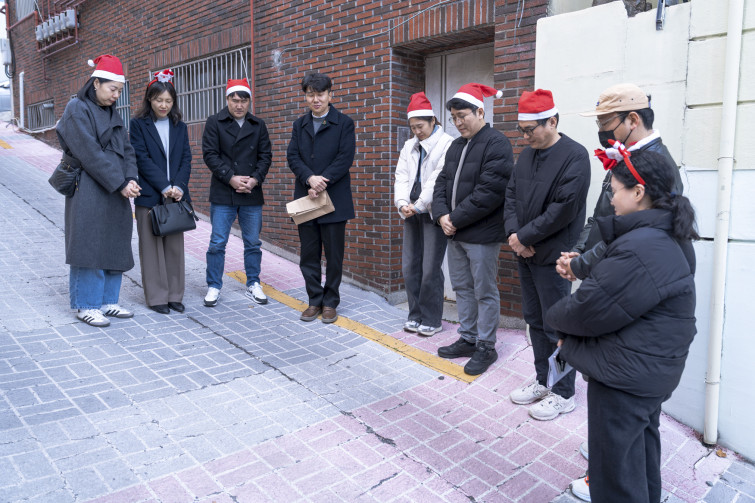 YToxOTp7czo4OiJGaWxlTmFtZSI7czo0MDoiOTUxNzczNzMtMmYxMS00MDQ0LTk1YWUtMzUzZjZhMWI4ZjVjLmpwZyI7czoxMjoiRmlsZURhdGVUaW1lIjtpOjE3NjY1NjE4MDA7czo4OiJGaWxlU2l6ZSI7aToxODQ3OTY3O3M6ODoiRmlsZVR5cGUiO2k6MjtzOjg6Ik1pbWVUeXBlIjtzOjEwOiJpbWFnZS9qcGVnIjtzOjEzOiJTZWN0aW9uc0ZvdW5kIjtzOjMwOiJBTllfVEFHLCBJRkQwLCBUSFVNQk5BSUwsIEVYSUYiO3M6ODoiQ09NUFVURUQiO2E6ODp7czo0OiJodG1sIjtzOjI2OiJ3aWR0aD0iMTc1MiIgaGVpZ2h0PSIxMTY4IiI7czo2OiJIZWlnaHQiO2k6MTE2ODtzOjU6IldpZHRoIjtpOjE3NTI7czo3OiJJc0NvbG9yIjtpOjE7czoxNzoiQnl0ZU9yZGVyTW90b3JvbGEiO2k6MDtzOjk6IkNvcHlyaWdodCI7czo0OiJZQUJDIjtzOjE4OiJUaHVtYm5haWwuRmlsZVR5cGUiO2k6MjtzOjE4OiJUaHVtYm5haWwuTWltZVR5cGUiO3M6MTA6ImltYWdlL2pwZWciO31zOjExOiJYUmVzb2x1dGlvbiI7czo1OiIyNDAvMSI7czoxMToiWVJlc29sdXRpb24iO3M6NToiMjQwLzEiO3M6MTQ6IlJlc29sdXRpb25Vbml0IjtpOjI7czo4OiJTb2Z0d2FyZSI7czo1MDoiQWRvYmUgUGhvdG9zaG9wIExpZ2h0cm9vbSBDbGFzc2ljIDE1LjEgKE1hY2ludG9zaCkiO3M6ODoiRGF0ZVRpbWUiO3M6MTk6IjIwMjU6MTI6MjQgMTY6MzU6NTgiO3M6NjoiQXJ0aXN0IjtzOjc6IllBQkNfU0ciO3M6OToiQ29weXJpZ2h0IjtzOjQ6IllBQkMiO3M6MTY6IkV4aWZfSUZEX1BvaW50ZXIiO2k6MjEyO3M6OToiVEhVTUJOQUlMIjthOjY6e3M6MTE6IkNvbXByZXNzaW9uIjtpOjY7czoxMToiWFJlc29sdXRpb24iO3M6NDoiNzIvMSI7czoxMToiWVJlc29sdXRpb24iO3M6NDoiNzIvMSI7czoxNDoiUmVzb2x1dGlvblVuaXQiO2k6MjtzOjIxOiJKUEVHSW50ZXJjaGFuZ2VGb3JtYXQiO2k6MzU2O3M6Mjc6IkpQRUdJbnRlcmNoYW5nZUZvcm1hdExlbmd0aCI7aToxNzA0MTt9czoxMToiRXhpZlZlcnNpb24iO3M6NDoiMDIzMSI7czoxOToiVW5kZWZpbmVkVGFnOjB4OTAxMCI7czo2OiIrMDk6MDAiO3M6MTA6IkNvbG9yU3BhY2UiO2k6NjU1MzU7fQ==