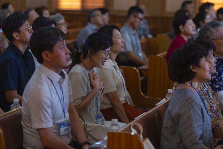 YTo1ODp7czo4OiJGaWxlTmFtZSI7czo0MDoiOTc4ODBlOWEtMTgxMC00Yjg5LTlmY2EtMzkwMWNlZTdkZmNiLmpwZyI7czoxMjoiRmlsZURhdGVUaW1lIjtpOjE3NTY1NDkyMzI7czo4OiJGaWxlU2l6ZSI7aToxMzQxODcyO3M6ODoiRmlsZVR5cGUiO2k6MjtzOjg6Ik1pbWVUeXBlIjtzOjEwOiJpbWFnZS9qcGVnIjtzOjEzOiJTZWN0aW9uc0ZvdW5kIjtzOjMwOiJBTllfVEFHLCBJRkQwLCBUSFVNQk5BSUwsIEVYSUYiO3M6ODoiQ09NUFVURUQiO2E6OTp7czo0OiJodG1sIjtzOjI2OiJ3aWR0aD0iMTczMyIgaGVpZ2h0PSIxMTU1IiI7czo2OiJIZWlnaHQiO2k6MTE1NTtzOjU6IldpZHRoIjtpOjE3MzM7czo3OiJJc0NvbG9yIjtpOjE7czoxNzoiQnl0ZU9yZGVyTW90b3JvbGEiO2k6MDtzOjE1OiJBcGVydHVyZUZOdW1iZXIiO3M6NToiZi80LjAiO3M6OToiQ29weXJpZ2h0IjtzOjQ6IllBQkMiO3M6MTg6IlRodW1ibmFpbC5GaWxlVHlwZSI7aToyO3M6MTg6IlRodW1ibmFpbC5NaW1lVHlwZSI7czoxMDoiaW1hZ2UvanBlZyI7fXM6NDoiTWFrZSI7czo0OiJTT05ZIjtzOjU6Ik1vZGVsIjtzOjg6IklMQ0UtN000IjtzOjExOiJYUmVzb2x1dGlvbiI7czo1OiIyNDAvMSI7czoxMToiWVJlc29sdXRpb24iO3M6NToiMjQwLzEiO3M6MTQ6IlJlc29sdXRpb25Vbml0IjtpOjI7czo4OiJTb2Z0d2FyZSI7czo1MjoiQWRvYmUgUGhvdG9zaG9wIExpZ2h0cm9vbSBDbGFzc2ljIDE0LjUuMSAoTWFjaW50b3NoKSI7czo4OiJEYXRlVGltZSI7czoxOToiMjAyNTowODozMCAxOToxNTo1OSI7czo2OiJBcnRpc3QiO3M6NzoiWUFCQ19TRyI7czo5OiJDb3B5cmlnaHQiO3M6NDoiWUFCQyI7czoxNjoiRXhpZl9JRkRfUG9pbnRlciI7aToyNTQ7czo5OiJUSFVNQk5BSUwiO2E6Njp7czoxMToiQ29tcHJlc3Npb24iO2k6NjtzOjExOiJYUmVzb2x1dGlvbiI7czo0OiI3Mi8xIjtzOjExOiJZUmVzb2x1dGlvbiI7czo0OiI3Mi8xIjtzOjE0OiJSZXNvbHV0aW9uVW5pdCI7aToyO3M6MjE6IkpQRUdJbnRlcmNoYW5nZUZvcm1hdCI7aToxMDQwO3M6Mjc6IkpQRUdJbnRlcmNoYW5nZUZvcm1hdExlbmd0aCI7aToxNDg2NDt9czoxMjoiRXhwb3N1cmVUaW1lIjtzOjQ6IjEvNjAiO3M6NzoiRk51bWJlciI7czozOiI0LzEiO3M6MTU6IkV4cG9zdXJlUHJvZ3JhbSI7aToxO3M6MTU6IklTT1NwZWVkUmF0aW5ncyI7aToyMDAwO3M6MTk6IlVuZGVmaW5lZFRhZzoweDg4MzAiO2k6MjtzOjE5OiJVbmRlZmluZWRUYWc6MHg4ODMyIjtpOjIwMDA7czoxMToiRXhpZlZlcnNpb24iO3M6NDoiMDIzMiI7czoxNjoiRGF0ZVRpbWVPcmlnaW5hbCI7czoxOToiMjAyNTowODozMCAxNTowMDo0OSI7czoxNzoiRGF0ZVRpbWVEaWdpdGl6ZWQiO3M6MTk6IjIwMjU6MDg6MzAgMTU6MDA6NDkiO3M6MTk6IlVuZGVmaW5lZFRhZzoweDkwMTAiO3M6NjoiKzA5OjAwIjtzOjE5OiJVbmRlZmluZWRUYWc6MHg5MDExIjtzOjY6IiswOTowMCI7czoxOToiVW5kZWZpbmVkVGFnOjB4OTAxMiI7czo2OiIrMDk6MDAiO3M6MTc6IlNodXR0ZXJTcGVlZFZhbHVlIjtzOjE1OiI1OTA2ODkxLzEwMDAwMDAiO3M6MTM6IkFwZXJ0dXJlVmFsdWUiO3M6MzoiNC8xIjtzOjE1OiJCcmlnaHRuZXNzVmFsdWUiO3M6MTA6Ii01NDU2LzI1NjAiO3M6MTc6IkV4cG9zdXJlQmlhc1ZhbHVlIjtzOjQ6IjAvMTAiO3M6MTY6Ik1heEFwZXJ0dXJlVmFsdWUiO3M6ODoiMTAyNC8yNTYiO3M6MTI6Ik1ldGVyaW5nTW9kZSI7aTo1O3M6MTE6IkxpZ2h0U291cmNlIjtpOjA7czo1OiJGbGFzaCI7aToxNjtzOjExOiJGb2NhbExlbmd0aCI7czo3OiIxMzQwLzEwIjtzOjE4OiJTdWJTZWNUaW1lT3JpZ2luYWwiO3M6MzoiMzg0IjtzOjE5OiJTdWJTZWNUaW1lRGlnaXRpemVkIjtzOjM6IjM4NCI7czoxMDoiQ29sb3JTcGFjZSI7aTo2NTUzNTtzOjIxOiJGb2NhbFBsYW5lWFJlc29sdXRpb24iO3M6MTQ6IjY0NDQ5MzM5LzMyNzY4IjtzOjIxOiJGb2NhbFBsYW5lWVJlc29sdXRpb24iO3M6MTQ6IjY0NDQ5MzM5LzMyNzY4IjtzOjI0OiJGb2NhbFBsYW5lUmVzb2x1dGlvblVuaXQiO2k6MztzOjEwOiJGaWxlU291cmNlIjtzOjE6IgMiO3M6OToiU2NlbmVUeXBlIjtzOjE6IgEiO3M6MTQ6IkN1c3RvbVJlbmRlcmVkIjtpOjA7czoxMjoiRXhwb3N1cmVNb2RlIjtpOjE7czoxMjoiV2hpdGVCYWxhbmNlIjtpOjE7czoxNjoiRGlnaXRhbFpvb21SYXRpbyI7czo1OiIxNi8xNiI7czoyMToiRm9jYWxMZW5ndGhJbjM1bW1GaWxtIjtpOjEzNDtzOjE2OiJTY2VuZUNhcHR1cmVUeXBlIjtpOjA7czo4OiJDb250cmFzdCI7aTowO3M6MTA6IlNhdHVyYXRpb24iO2k6MDtzOjk6IlNoYXJwbmVzcyI7aTowO3M6MTk6IlVuZGVmaW5lZFRhZzoweEE0MzIiO2E6NDp7aTowO3M6NjoiNzAwLzEwIjtpOjE7czo3OiIyMDAwLzEwIjtpOjI7czo1OiI0MC8xMCI7aTozO3M6NToiNDAvMTAiO31zOjE5OiJVbmRlZmluZWRUYWc6MHhBNDM0IjtzOjIwOiJGRSA3MC0yMDBtbSBGNCBHIE9TUyI7fQ==