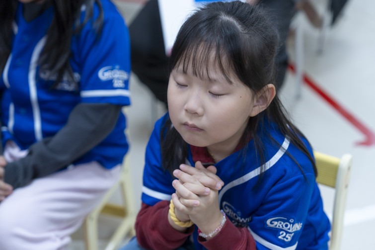 YTo1ODp7czo4OiJGaWxlTmFtZSI7czo0MDoiOTlhNjFkYjMtM2U3Zi00NDk4LWJmNzMtM2Y1ZmRiMThmMDQ2LmpwZyI7czoxMjoiRmlsZURhdGVUaW1lIjtpOjE3NjUxNjY3ODY7czo4OiJGaWxlU2l6ZSI7aToyMTI0OTU1O3M6ODoiRmlsZVR5cGUiO2k6MjtzOjg6Ik1pbWVUeXBlIjtzOjEwOiJpbWFnZS9qcGVnIjtzOjEzOiJTZWN0aW9uc0ZvdW5kIjtzOjMwOiJBTllfVEFHLCBJRkQwLCBUSFVNQk5BSUwsIEVYSUYiO3M6ODoiQ09NUFVURUQiO2E6OTp7czo0OiJodG1sIjtzOjI2OiJ3aWR0aD0iMjQxNyIgaGVpZ2h0PSIxNjExIiI7czo2OiJIZWlnaHQiO2k6MTYxMTtzOjU6IldpZHRoIjtpOjI0MTc7czo3OiJJc0NvbG9yIjtpOjE7czoxNzoiQnl0ZU9yZGVyTW90b3JvbGEiO2k6MDtzOjE1OiJBcGVydHVyZUZOdW1iZXIiO3M6NToiZi8yLjgiO3M6OToiQ29weXJpZ2h0IjtzOjQ6IllBQkMiO3M6MTg6IlRodW1ibmFpbC5GaWxlVHlwZSI7aToyO3M6MTg6IlRodW1ibmFpbC5NaW1lVHlwZSI7czoxMDoiaW1hZ2UvanBlZyI7fXM6NDoiTWFrZSI7czo0OiJTT05ZIjtzOjU6Ik1vZGVsIjtzOjg6IklMQ0UtN000IjtzOjExOiJYUmVzb2x1dGlvbiI7czo1OiIyNDAvMSI7czoxMToiWVJlc29sdXRpb24iO3M6NToiMjQwLzEiO3M6MTQ6IlJlc29sdXRpb25Vbml0IjtpOjI7czo4OiJTb2Z0d2FyZSI7czo1MjoiQWRvYmUgUGhvdG9zaG9wIExpZ2h0cm9vbSBDbGFzc2ljIDE0LjEuMSAoTWFjaW50b3NoKSI7czo4OiJEYXRlVGltZSI7czoxOToiMjAyNToxMjowOCAxMzowNDozNCI7czo2OiJBcnRpc3QiO3M6NzoiWUFCQ19TRyI7czo5OiJDb3B5cmlnaHQiO3M6NDoiWUFCQyI7czoxNjoiRXhpZl9JRkRfUG9pbnRlciI7aToyNTQ7czo5OiJUSFVNQk5BSUwiO2E6Njp7czoxMToiQ29tcHJlc3Npb24iO2k6NjtzOjExOiJYUmVzb2x1dGlvbiI7czo0OiI3Mi8xIjtzOjExOiJZUmVzb2x1dGlvbiI7czo0OiI3Mi8xIjtzOjE0OiJSZXNvbHV0aW9uVW5pdCI7aToyO3M6MjE6IkpQRUdJbnRlcmNoYW5nZUZvcm1hdCI7aToxMDQwO3M6Mjc6IkpQRUdJbnRlcmNoYW5nZUZvcm1hdExlbmd0aCI7aToxNDQxMTt9czoxMjoiRXhwb3N1cmVUaW1lIjtzOjU6IjEvMjUwIjtzOjc6IkZOdW1iZXIiO3M6NToiMjgvMTAiO3M6MTU6IkV4cG9zdXJlUHJvZ3JhbSI7aToxO3M6MTU6IklTT1NwZWVkUmF0aW5ncyI7aTozMjA7czoxOToiVW5kZWZpbmVkVGFnOjB4ODgzMCI7aToyO3M6MTk6IlVuZGVmaW5lZFRhZzoweDg4MzIiO2k6MzIwO3M6MTE6IkV4aWZWZXJzaW9uIjtzOjQ6IjAyMzIiO3M6MTY6IkRhdGVUaW1lT3JpZ2luYWwiO3M6MTk6IjIwMjU6MTI6MDcgMTU6MDQ6NDUiO3M6MTc6IkRhdGVUaW1lRGlnaXRpemVkIjtzOjE5OiIyMDI1OjEyOjA3IDE1OjA0OjQ1IjtzOjE5OiJVbmRlZmluZWRUYWc6MHg5MDEwIjtzOjY6IiswOTowMCI7czoxOToiVW5kZWZpbmVkVGFnOjB4OTAxMSI7czo2OiIrMDk6MDAiO3M6MTk6IlVuZGVmaW5lZFRhZzoweDkwMTIiO3M6NjoiKzA5OjAwIjtzOjE3OiJTaHV0dGVyU3BlZWRWYWx1ZSI7czoxNToiNzk2NTc4NC8xMDAwMDAwIjtzOjEzOiJBcGVydHVyZVZhbHVlIjtzOjE1OiIyOTcwODU0LzEwMDAwMDAiO3M6MTU6IkJyaWdodG5lc3NWYWx1ZSI7czo5OiI1Njg0LzI1NjAiO3M6MTc6IkV4cG9zdXJlQmlhc1ZhbHVlIjtzOjQ6IjAvMTAiO3M6MTY6Ik1heEFwZXJ0dXJlVmFsdWUiO3M6NzoiNzYwLzI1NiI7czoxMjoiTWV0ZXJpbmdNb2RlIjtpOjU7czoxMToiTGlnaHRTb3VyY2UiO2k6MDtzOjU6IkZsYXNoIjtpOjEzO3M6MTE6IkZvY2FsTGVuZ3RoIjtzOjY6IjYxMC8xMCI7czoxODoiU3ViU2VjVGltZU9yaWdpbmFsIjtzOjM6Ijg1MCI7czoxOToiU3ViU2VjVGltZURpZ2l0aXplZCI7czozOiI4NTAiO3M6MTA6IkNvbG9yU3BhY2UiO2k6NjU1MzU7czoyMToiRm9jYWxQbGFuZVhSZXNvbHV0aW9uIjtzOjE0OiI2NDQ0OTMzOS8zMjc2OCI7czoyMToiRm9jYWxQbGFuZVlSZXNvbHV0aW9uIjtzOjE0OiI2NDQ0OTMzOS8zMjc2OCI7czoyNDoiRm9jYWxQbGFuZVJlc29sdXRpb25Vbml0IjtpOjM7czoxMDoiRmlsZVNvdXJjZSI7czoxOiIDIjtzOjk6IlNjZW5lVHlwZSI7czoxOiIBIjtzOjE0OiJDdXN0b21SZW5kZXJlZCI7aTowO3M6MTI6IkV4cG9zdXJlTW9kZSI7aToxO3M6MTI6IldoaXRlQmFsYW5jZSI7aToxO3M6MTY6IkRpZ2l0YWxab29tUmF0aW8iO3M6NToiMTYvMTYiO3M6MjE6IkZvY2FsTGVuZ3RoSW4zNW1tRmlsbSI7aTo2MTtzOjE2OiJTY2VuZUNhcHR1cmVUeXBlIjtpOjA7czo4OiJDb250cmFzdCI7aTowO3M6MTA6IlNhdHVyYXRpb24iO2k6MDtzOjk6IlNoYXJwbmVzcyI7aTowO3M6MTk6IlVuZGVmaW5lZFRhZzoweEE0MzIiO2E6NDp7aTowO3M6NjoiMjQwLzEwIjtpOjE7czo2OiI3MDAvMTAiO2k6MjtzOjU6IjI4LzEwIjtpOjM7czo1OiIyOC8xMCI7fXM6MTk6IlVuZGVmaW5lZFRhZzoweEE0MzQiO3M6MjE6IkZFIDI0LTcwbW0gRjIuOCBHTSBJSSI7fQ==