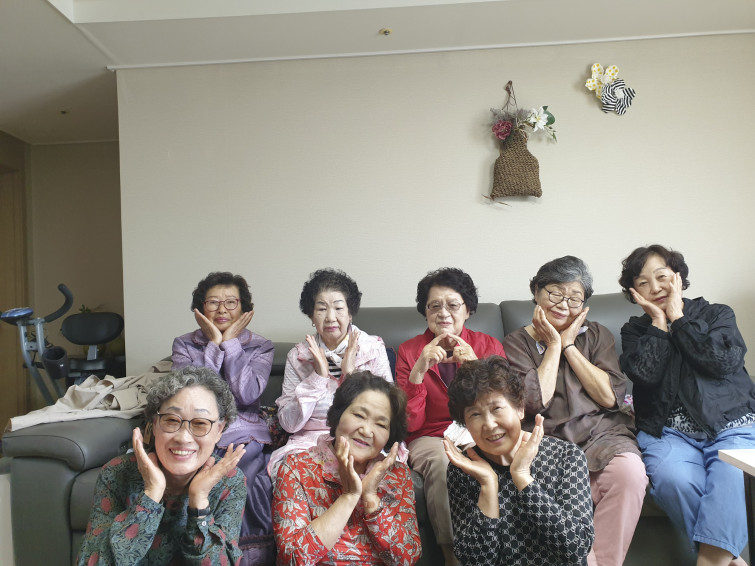 YTo0NTp7czo4OiJGaWxlTmFtZSI7czo0MDoiOWE5NThjYTAtZGJkZS00YmFhLThkMzItNjUzNWZmYWJiZTFkLmpwZyI7czoxMjoiRmlsZURhdGVUaW1lIjtpOjE3NDgzMTI4MzE7czo4OiJGaWxlU2l6ZSI7aToxNzYxMTA3O3M6ODoiRmlsZVR5cGUiO2k6MjtzOjg6Ik1pbWVUeXBlIjtzOjEwOiJpbWFnZS9qcGVnIjtzOjEzOiJTZWN0aW9uc0ZvdW5kIjtzOjMwOiJBTllfVEFHLCBJRkQwLCBUSFVNQk5BSUwsIEVYSUYiO3M6ODoiQ09NUFVURUQiO2E6ODp7czo0OiJodG1sIjtzOjI2OiJ3aWR0aD0iMjAwMCIgaGVpZ2h0PSIxNTAwIiI7czo2OiJIZWlnaHQiO2k6MTUwMDtzOjU6IldpZHRoIjtpOjIwMDA7czo3OiJJc0NvbG9yIjtpOjE7czoxNzoiQnl0ZU9yZGVyTW90b3JvbGEiO2k6MDtzOjE1OiJBcGVydHVyZUZOdW1iZXIiO3M6NToiZi8yLjQiO3M6MTg6IlRodW1ibmFpbC5GaWxlVHlwZSI7aToyO3M6MTg6IlRodW1ibmFpbC5NaW1lVHlwZSI7czoxMDoiaW1hZ2UvanBlZyI7fXM6NDoiTWFrZSI7czo3OiJzYW1zdW5nIjtzOjU6Ik1vZGVsIjtzOjg6IlNNLUc5NjVOIjtzOjExOiJYUmVzb2x1dGlvbiI7czo1OiIyNDAvMSI7czoxMToiWVJlc29sdXRpb24iO3M6NToiMjQwLzEiO3M6MTQ6IlJlc29sdXRpb25Vbml0IjtpOjI7czo4OiJTb2Z0d2FyZSI7czo1MjoiQWRvYmUgUGhvdG9zaG9wIExpZ2h0cm9vbSBDbGFzc2ljIDE0LjMuMSAoTWFjaW50b3NoKSI7czo4OiJEYXRlVGltZSI7czoxOToiMjAyNTowNToyNyAxMToyNTo1OSI7czoxNjoiRXhpZl9JRkRfUG9pbnRlciI7aToyMTg7czo5OiJUSFVNQk5BSUwiO2E6Njp7czoxMToiQ29tcHJlc3Npb24iO2k6NjtzOjExOiJYUmVzb2x1dGlvbiI7czo0OiI3Mi8xIjtzOjExOiJZUmVzb2x1dGlvbiI7czo0OiI3Mi8xIjtzOjE0OiJSZXNvbHV0aW9uVW5pdCI7aToyO3M6MjE6IkpQRUdJbnRlcmNoYW5nZUZvcm1hdCI7aTo4MjQ7czoyNzoiSlBFR0ludGVyY2hhbmdlRm9ybWF0TGVuZ3RoIjtpOjE1MTM5O31zOjEyOiJFeHBvc3VyZVRpbWUiO3M6NDoiMS82MCI7czo3OiJGTnVtYmVyIjtzOjU6IjI0LzEwIjtzOjE1OiJFeHBvc3VyZVByb2dyYW0iO2k6MjtzOjE1OiJJU09TcGVlZFJhdGluZ3MiO2k6MjUwO3M6MTE6IkV4aWZWZXJzaW9uIjtzOjQ6IjAyMzEiO3M6MTY6IkRhdGVUaW1lT3JpZ2luYWwiO3M6MTk6IjIwMjU6MDU6MjUgMTE6NTg6MjAiO3M6MTc6IkRhdGVUaW1lRGlnaXRpemVkIjtzOjE5OiIyMDI1OjA1OjI1IDExOjU4OjIwIjtzOjE5OiJVbmRlZmluZWRUYWc6MHg5MDEwIjtzOjY6IiswOTowMCI7czoxNzoiU2h1dHRlclNwZWVkVmFsdWUiO3M6MTU6IjU5MDY4OTEvMTAwMDAwMCI7czoxMzoiQXBlcnR1cmVWYWx1ZSI7czoxNToiMjUyNjA2OS8xMDAwMDAwIjtzOjE1OiJCcmlnaHRuZXNzVmFsdWUiO3M6MzoiMi8xIjtzOjE3OiJFeHBvc3VyZUJpYXNWYWx1ZSI7czozOiIwLzEiO3M6MTY6Ik1heEFwZXJ0dXJlVmFsdWUiO3M6NToiMjkvMjUiO3M6MTI6Ik1ldGVyaW5nTW9kZSI7aToyO3M6NToiRmxhc2giO2k6MDtzOjExOiJGb2NhbExlbmd0aCI7czo1OiI0My8xMCI7czoxODoiU3ViU2VjVGltZU9yaWdpbmFsIjtzOjQ6IjAwODgiO3M6MTA6IkNvbG9yU3BhY2UiO2k6NjU1MzU7czo5OiJTY2VuZVR5cGUiO3M6MToiASI7czoxNDoiQ3VzdG9tUmVuZGVyZWQiO2k6MDtzOjEyOiJFeHBvc3VyZU1vZGUiO2k6MDtzOjEyOiJXaGl0ZUJhbGFuY2UiO2k6MDtzOjE2OiJEaWdpdGFsWm9vbVJhdGlvIjtzOjM6IjAvMSI7czoyMToiRm9jYWxMZW5ndGhJbjM1bW1GaWxtIjtpOjI2O3M6MTY6IlNjZW5lQ2FwdHVyZVR5cGUiO2k6MDtzOjg6IkNvbnRyYXN0IjtpOjA7czoxMDoiU2F0dXJhdGlvbiI7aTowO3M6OToiU2hhcnBuZXNzIjtpOjA7czoxOToiVW5kZWZpbmVkVGFnOjB4QTQzNCI7czozMDoiU2Ftc3VuZyBHYWxheHkgUzkrIFJlYXIgQ2FtZXJhIjt9