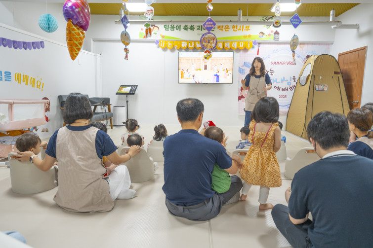 YTo1ODp7czo4OiJGaWxlTmFtZSI7czo0MDoiOWQ2ZDljMGUtZjEwMy00NzMxLThjOTAtYmQxOTcyMmY0M2Y0LmpwZyI7czoxMjoiRmlsZURhdGVUaW1lIjtpOjE3NTMxNDY0ODU7czo4OiJGaWxlU2l6ZSI7aToxMjY1NjM2O3M6ODoiRmlsZVR5cGUiO2k6MjtzOjg6Ik1pbWVUeXBlIjtzOjEwOiJpbWFnZS9qcGVnIjtzOjEzOiJTZWN0aW9uc0ZvdW5kIjtzOjMwOiJBTllfVEFHLCBJRkQwLCBUSFVNQk5BSUwsIEVYSUYiO3M6ODoiQ09NUFVURUQiO2E6OTp7czo0OiJodG1sIjtzOjI2OiJ3aWR0aD0iMTcxMiIgaGVpZ2h0PSIxMTQxIiI7czo2OiJIZWlnaHQiO2k6MTE0MTtzOjU6IldpZHRoIjtpOjE3MTI7czo3OiJJc0NvbG9yIjtpOjE7czoxNzoiQnl0ZU9yZGVyTW90b3JvbGEiO2k6MDtzOjE1OiJBcGVydHVyZUZOdW1iZXIiO3M6NToiZi8zLjIiO3M6OToiQ29weXJpZ2h0IjtzOjQ6IllBQkMiO3M6MTg6IlRodW1ibmFpbC5GaWxlVHlwZSI7aToyO3M6MTg6IlRodW1ibmFpbC5NaW1lVHlwZSI7czoxMDoiaW1hZ2UvanBlZyI7fXM6NDoiTWFrZSI7czo0OiJTT05ZIjtzOjU6Ik1vZGVsIjtzOjg6IklMQ0UtN000IjtzOjExOiJYUmVzb2x1dGlvbiI7czo1OiIyNDAvMSI7czoxMToiWVJlc29sdXRpb24iO3M6NToiMjQwLzEiO3M6MTQ6IlJlc29sdXRpb25Vbml0IjtpOjI7czo4OiJTb2Z0d2FyZSI7czo1MDoiQWRvYmUgUGhvdG9zaG9wIExpZ2h0cm9vbSBDbGFzc2ljIDE0LjQgKE1hY2ludG9zaCkiO3M6ODoiRGF0ZVRpbWUiO3M6MTk6IjIwMjU6MDc6MjIgMDk6NTg6NDUiO3M6NjoiQXJ0aXN0IjtzOjc6IllBQkNfU0ciO3M6OToiQ29weXJpZ2h0IjtzOjQ6IllBQkMiO3M6MTY6IkV4aWZfSUZEX1BvaW50ZXIiO2k6MjUyO3M6OToiVEhVTUJOQUlMIjthOjY6e3M6MTE6IkNvbXByZXNzaW9uIjtpOjY7czoxMToiWFJlc29sdXRpb24iO3M6NDoiNzIvMSI7czoxMToiWVJlc29sdXRpb24iO3M6NDoiNzIvMSI7czoxNDoiUmVzb2x1dGlvblVuaXQiO2k6MjtzOjIxOiJKUEVHSW50ZXJjaGFuZ2VGb3JtYXQiO2k6MTAzODtzOjI3OiJKUEVHSW50ZXJjaGFuZ2VGb3JtYXRMZW5ndGgiO2k6MTU0OTc7fXM6MTI6IkV4cG9zdXJlVGltZSI7czo0OiIxLzYwIjtzOjc6IkZOdW1iZXIiO3M6NToiMzIvMTAiO3M6MTU6IkV4cG9zdXJlUHJvZ3JhbSI7aToxO3M6MTU6IklTT1NwZWVkUmF0aW5ncyI7aTozMjA7czoxOToiVW5kZWZpbmVkVGFnOjB4ODgzMCI7aToyO3M6MTk6IlVuZGVmaW5lZFRhZzoweDg4MzIiO2k6MzIwO3M6MTE6IkV4aWZWZXJzaW9uIjtzOjQ6IjAyMzIiO3M6MTY6IkRhdGVUaW1lT3JpZ2luYWwiO3M6MTk6IjIwMjU6MDc6MjAgMTE6NTM6MzMiO3M6MTc6IkRhdGVUaW1lRGlnaXRpemVkIjtzOjE5OiIyMDI1OjA3OjIwIDExOjUzOjMzIjtzOjE5OiJVbmRlZmluZWRUYWc6MHg5MDEwIjtzOjY6IiswOTowMCI7czoxOToiVW5kZWZpbmVkVGFnOjB4OTAxMSI7czo2OiIrMDk6MDAiO3M6MTk6IlVuZGVmaW5lZFRhZzoweDkwMTIiO3M6NjoiKzA5OjAwIjtzOjE3OiJTaHV0dGVyU3BlZWRWYWx1ZSI7czoxNToiNTkwNjg5MS8xMDAwMDAwIjtzOjEzOiJBcGVydHVyZVZhbHVlIjtzOjE1OiIzMzU2MTQ0LzEwMDAwMDAiO3M6MTU6IkJyaWdodG5lc3NWYWx1ZSI7czo5OiI2NzE0LzI1NjAiO3M6MTc6IkV4cG9zdXJlQmlhc1ZhbHVlIjtzOjQ6IjAvMTAiO3M6MTY6Ik1heEFwZXJ0dXJlVmFsdWUiO3M6NzoiNzYwLzI1NiI7czoxMjoiTWV0ZXJpbmdNb2RlIjtpOjU7czoxMToiTGlnaHRTb3VyY2UiO2k6MDtzOjU6IkZsYXNoIjtpOjE2O3M6MTE6IkZvY2FsTGVuZ3RoIjtzOjY6IjI0MC8xMCI7czoxODoiU3ViU2VjVGltZU9yaWdpbmFsIjtzOjM6IjM5OCI7czoxOToiU3ViU2VjVGltZURpZ2l0aXplZCI7czozOiIzOTgiO3M6MTA6IkNvbG9yU3BhY2UiO2k6NjU1MzU7czoyMToiRm9jYWxQbGFuZVhSZXNvbHV0aW9uIjtzOjE0OiI2NDQ0OTMzOS8zMjc2OCI7czoyMToiRm9jYWxQbGFuZVlSZXNvbHV0aW9uIjtzOjE0OiI2NDQ0OTMzOS8zMjc2OCI7czoyNDoiRm9jYWxQbGFuZVJlc29sdXRpb25Vbml0IjtpOjM7czoxMDoiRmlsZVNvdXJjZSI7czoxOiIDIjtzOjk6IlNjZW5lVHlwZSI7czoxOiIBIjtzOjE0OiJDdXN0b21SZW5kZXJlZCI7aTowO3M6MTI6IkV4cG9zdXJlTW9kZSI7aToxO3M6MTI6IldoaXRlQmFsYW5jZSI7aTowO3M6MTY6IkRpZ2l0YWxab29tUmF0aW8iO3M6NToiMTYvMTYiO3M6MjE6IkZvY2FsTGVuZ3RoSW4zNW1tRmlsbSI7aToyNDtzOjE2OiJTY2VuZUNhcHR1cmVUeXBlIjtpOjA7czo4OiJDb250cmFzdCI7aTowO3M6MTA6IlNhdHVyYXRpb24iO2k6MDtzOjk6IlNoYXJwbmVzcyI7aTowO3M6MTk6IlVuZGVmaW5lZFRhZzoweEE0MzIiO2E6NDp7aTowO3M6NjoiMjQwLzEwIjtpOjE7czo2OiI3MDAvMTAiO2k6MjtzOjU6IjI4LzEwIjtpOjM7czo1OiIyOC8xMCI7fXM6MTk6IlVuZGVmaW5lZFRhZzoweEE0MzQiO3M6MjE6IkZFIDI0LTcwbW0gRjIuOCBHTSBJSSI7fQ==