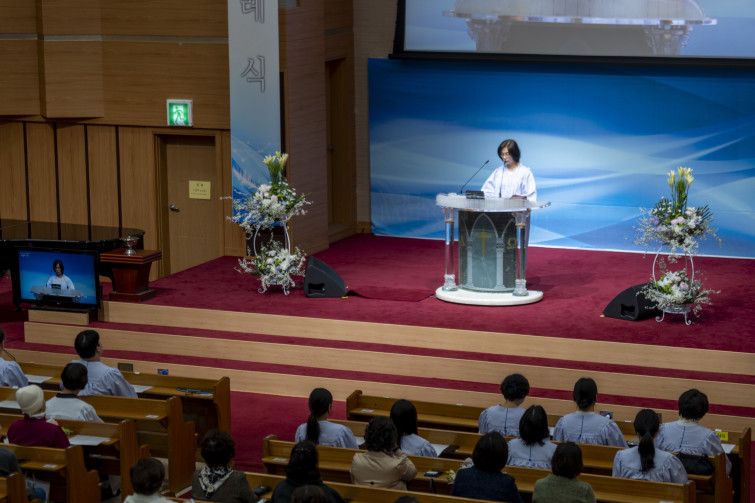 YTo1ODp7czo4OiJGaWxlTmFtZSI7czo0MDoiYTA2Yjk1NmEtMmY2Ni00OWNiLWE0MDItNzU2YTk4ODQ1ZmE5LmpwZyI7czoxMjoiRmlsZURhdGVUaW1lIjtpOjE3NzUzNjgxNTY7czo4OiJGaWxlU2l6ZSI7aToxOTkyOTQxO3M6ODoiRmlsZVR5cGUiO2k6MjtzOjg6Ik1pbWVUeXBlIjtzOjEwOiJpbWFnZS9qcGVnIjtzOjEzOiJTZWN0aW9uc0ZvdW5kIjtzOjMwOiJBTllfVEFHLCBJRkQwLCBUSFVNQk5BSUwsIEVYSUYiO3M6ODoiQ09NUFVURUQiO2E6OTp7czo0OiJodG1sIjtzOjI2OiJ3aWR0aD0iMjM5OSIgaGVpZ2h0PSIxNTk5IiI7czo2OiJIZWlnaHQiO2k6MTU5OTtzOjU6IldpZHRoIjtpOjIzOTk7czo3OiJJc0NvbG9yIjtpOjE7czoxNzoiQnl0ZU9yZGVyTW90b3JvbGEiO2k6MDtzOjE1OiJBcGVydHVyZUZOdW1iZXIiO3M6NToiZi80LjAiO3M6OToiQ29weXJpZ2h0IjtzOjQ6IllBQkMiO3M6MTg6IlRodW1ibmFpbC5GaWxlVHlwZSI7aToyO3M6MTg6IlRodW1ibmFpbC5NaW1lVHlwZSI7czoxMDoiaW1hZ2UvanBlZyI7fXM6NDoiTWFrZSI7czo0OiJTT05ZIjtzOjU6Ik1vZGVsIjtzOjg6IklMQ0UtN000IjtzOjExOiJYUmVzb2x1dGlvbiI7czo1OiIyNDAvMSI7czoxMToiWVJlc29sdXRpb24iO3M6NToiMjQwLzEiO3M6MTQ6IlJlc29sdXRpb25Vbml0IjtpOjI7czo4OiJTb2Z0d2FyZSI7czo1MDoiQWRvYmUgUGhvdG9zaG9wIExpZ2h0cm9vbSBDbGFzc2ljIDE1LjIgKE1hY2ludG9zaCkiO3M6ODoiRGF0ZVRpbWUiO3M6MTk6IjIwMjY6MDQ6MDUgMTQ6MzA6NTYiO3M6NjoiQXJ0aXN0IjtzOjc6IllBQkNfU0ciO3M6OToiQ29weXJpZ2h0IjtzOjQ6IllBQkMiO3M6MTY6IkV4aWZfSUZEX1BvaW50ZXIiO2k6MjUyO3M6OToiVEhVTUJOQUlMIjthOjY6e3M6MTE6IkNvbXByZXNzaW9uIjtpOjY7czoxMToiWFJlc29sdXRpb24iO3M6NDoiNzIvMSI7czoxMToiWVJlc29sdXRpb24iO3M6NDoiNzIvMSI7czoxNDoiUmVzb2x1dGlvblVuaXQiO2k6MjtzOjIxOiJKUEVHSW50ZXJjaGFuZ2VGb3JtYXQiO2k6MTAzODtzOjI3OiJKUEVHSW50ZXJjaGFuZ2VGb3JtYXRMZW5ndGgiO2k6MTU5NTI7fXM6MTI6IkV4cG9zdXJlVGltZSI7czo0OiIxLzYwIjtzOjc6IkZOdW1iZXIiO3M6MzoiNC8xIjtzOjE1OiJFeHBvc3VyZVByb2dyYW0iO2k6MTtzOjE1OiJJU09TcGVlZFJhdGluZ3MiO2k6MTAwO3M6MTk6IlVuZGVmaW5lZFRhZzoweDg4MzAiO2k6MjtzOjE5OiJVbmRlZmluZWRUYWc6MHg4ODMyIjtpOjEwMDtzOjExOiJFeGlmVmVyc2lvbiI7czo0OiIwMjMyIjtzOjE2OiJEYXRlVGltZU9yaWdpbmFsIjtzOjE5OiIyMDI2OjA0OjA0IDE0OjIyOjE3IjtzOjE3OiJEYXRlVGltZURpZ2l0aXplZCI7czoxOToiMjAyNjowNDowNCAxNDoyMjoxNyI7czoxOToiVW5kZWZpbmVkVGFnOjB4OTAxMCI7czo2OiIrMDk6MDAiO3M6MTk6IlVuZGVmaW5lZFRhZzoweDkwMTEiO3M6NjoiKzA5OjAwIjtzOjE5OiJVbmRlZmluZWRUYWc6MHg5MDEyIjtzOjY6IiswOTowMCI7czoxNzoiU2h1dHRlclNwZWVkVmFsdWUiO3M6MTU6IjU5MDY4OTEvMTAwMDAwMCI7czoxMzoiQXBlcnR1cmVWYWx1ZSI7czozOiI0LzEiO3M6MTU6IkJyaWdodG5lc3NWYWx1ZSI7czo5OiI3OTI0LzI1NjAiO3M6MTc6IkV4cG9zdXJlQmlhc1ZhbHVlIjtzOjQ6IjAvMTAiO3M6MTY6Ik1heEFwZXJ0dXJlVmFsdWUiO3M6ODoiMTAyNC8yNTYiO3M6MTI6Ik1ldGVyaW5nTW9kZSI7aTo1O3M6MTE6IkxpZ2h0U291cmNlIjtpOjA7czo1OiJGbGFzaCI7aToxNjtzOjExOiJGb2NhbExlbmd0aCI7czo2OiI5NzAvMTAiO3M6MTg6IlN1YlNlY1RpbWVPcmlnaW5hbCI7czozOiI0MDQiO3M6MTk6IlN1YlNlY1RpbWVEaWdpdGl6ZWQiO3M6MzoiNDA0IjtzOjEwOiJDb2xvclNwYWNlIjtpOjY1NTM1O3M6MjE6IkZvY2FsUGxhbmVYUmVzb2x1dGlvbiI7czoxNDoiNjQ0NDkzMzkvMzI3NjgiO3M6MjE6IkZvY2FsUGxhbmVZUmVzb2x1dGlvbiI7czoxNDoiNjQ0NDkzMzkvMzI3NjgiO3M6MjQ6IkZvY2FsUGxhbmVSZXNvbHV0aW9uVW5pdCI7aTozO3M6MTA6IkZpbGVTb3VyY2UiO3M6MToiAyI7czo5OiJTY2VuZVR5cGUiO3M6MToiASI7czoxNDoiQ3VzdG9tUmVuZGVyZWQiO2k6MDtzOjEyOiJFeHBvc3VyZU1vZGUiO2k6MTtzOjEyOiJXaGl0ZUJhbGFuY2UiO2k6MDtzOjE2OiJEaWdpdGFsWm9vbVJhdGlvIjtzOjU6IjE2LzE2IjtzOjIxOiJGb2NhbExlbmd0aEluMzVtbUZpbG0iO2k6OTc7czoxNjoiU2NlbmVDYXB0dXJlVHlwZSI7aTowO3M6ODoiQ29udHJhc3QiO2k6MDtzOjEwOiJTYXR1cmF0aW9uIjtpOjA7czo5OiJTaGFycG5lc3MiO2k6MDtzOjE5OiJVbmRlZmluZWRUYWc6MHhBNDMyIjthOjQ6e2k6MDtzOjY6IjcwMC8xMCI7aToxO3M6NzoiMjAwMC8xMCI7aToyO3M6NToiNDAvMTAiO2k6MztzOjU6IjQwLzEwIjt9czoxOToiVW5kZWZpbmVkVGFnOjB4QTQzNCI7czoyMDoiRkUgNzAtMjAwbW0gRjQgRyBPU1MiO30=