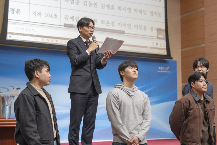 YTo1ODp7czo4OiJGaWxlTmFtZSI7czo0MDoiYWI4OTE2NDctNTFjNi00M2NmLWE2YmMtYjE4ODJhYWE0ODFiLmpwZyI7czoxMjoiRmlsZURhdGVUaW1lIjtpOjE3NzI5NTMzMTg7czo4OiJGaWxlU2l6ZSI7aToxMTM0MDIyO3M6ODoiRmlsZVR5cGUiO2k6MjtzOjg6Ik1pbWVUeXBlIjtzOjEwOiJpbWFnZS9qcGVnIjtzOjEzOiJTZWN0aW9uc0ZvdW5kIjtzOjMwOiJBTllfVEFHLCBJRkQwLCBUSFVNQk5BSUwsIEVYSUYiO3M6ODoiQ09NUFVURUQiO2E6OTp7czo0OiJodG1sIjtzOjI2OiJ3aWR0aD0iMTc1MiIgaGVpZ2h0PSIxMTY4IiI7czo2OiJIZWlnaHQiO2k6MTE2ODtzOjU6IldpZHRoIjtpOjE3NTI7czo3OiJJc0NvbG9yIjtpOjE7czoxNzoiQnl0ZU9yZGVyTW90b3JvbGEiO2k6MDtzOjE1OiJBcGVydHVyZUZOdW1iZXIiO3M6NToiZi80LjAiO3M6OToiQ29weXJpZ2h0IjtzOjQ6IllBQkMiO3M6MTg6IlRodW1ibmFpbC5GaWxlVHlwZSI7aToyO3M6MTg6IlRodW1ibmFpbC5NaW1lVHlwZSI7czoxMDoiaW1hZ2UvanBlZyI7fXM6NDoiTWFrZSI7czo0OiJTT05ZIjtzOjU6Ik1vZGVsIjtzOjg6IklMQ0UtN000IjtzOjExOiJYUmVzb2x1dGlvbiI7czo1OiIyNDAvMSI7czoxMToiWVJlc29sdXRpb24iO3M6NToiMjQwLzEiO3M6MTQ6IlJlc29sdXRpb25Vbml0IjtpOjI7czo4OiJTb2Z0d2FyZSI7czo1MDoiQWRvYmUgUGhvdG9zaG9wIExpZ2h0cm9vbSBDbGFzc2ljIDE1LjIgKE1hY2ludG9zaCkiO3M6ODoiRGF0ZVRpbWUiO3M6MTk6IjIwMjY6MDM6MDMgMTE6MDc6MDQiO3M6NjoiQXJ0aXN0IjtzOjc6IllBQkNfU0ciO3M6OToiQ29weXJpZ2h0IjtzOjQ6IllBQkMiO3M6MTY6IkV4aWZfSUZEX1BvaW50ZXIiO2k6MjUyO3M6OToiVEhVTUJOQUlMIjthOjY6e3M6MTE6IkNvbXByZXNzaW9uIjtpOjY7czoxMToiWFJlc29sdXRpb24iO3M6NDoiNzIvMSI7czoxMToiWVJlc29sdXRpb24iO3M6NDoiNzIvMSI7czoxNDoiUmVzb2x1dGlvblVuaXQiO2k6MjtzOjIxOiJKUEVHSW50ZXJjaGFuZ2VGb3JtYXQiO2k6MTAzODtzOjI3OiJKUEVHSW50ZXJjaGFuZ2VGb3JtYXRMZW5ndGgiO2k6MTUwNzM7fXM6MTI6IkV4cG9zdXJlVGltZSI7czo1OiIxLzEwMCI7czo3OiJGTnVtYmVyIjtzOjM6IjQvMSI7czoxNToiRXhwb3N1cmVQcm9ncmFtIjtpOjE7czoxNToiSVNPU3BlZWRSYXRpbmdzIjtpOjUwMDtzOjE5OiJVbmRlZmluZWRUYWc6MHg4ODMwIjtpOjI7czoxOToiVW5kZWZpbmVkVGFnOjB4ODgzMiI7aTo1MDA7czoxMToiRXhpZlZlcnNpb24iO3M6NDoiMDIzMiI7czoxNjoiRGF0ZVRpbWVPcmlnaW5hbCI7czoxOToiMjAyNjowMzowMSAxNjoyMzoyMSI7czoxNzoiRGF0ZVRpbWVEaWdpdGl6ZWQiO3M6MTk6IjIwMjY6MDM6MDEgMTY6MjM6MjEiO3M6MTk6IlVuZGVmaW5lZFRhZzoweDkwMTAiO3M6NjoiKzA5OjAwIjtzOjE5OiJVbmRlZmluZWRUYWc6MHg5MDExIjtzOjY6IiswOTowMCI7czoxOToiVW5kZWZpbmVkVGFnOjB4OTAxMiI7czo2OiIrMDk6MDAiO3M6MTc6IlNodXR0ZXJTcGVlZFZhbHVlIjtzOjE1OiI2NjQzODU2LzEwMDAwMDAiO3M6MTM6IkFwZXJ0dXJlVmFsdWUiO3M6MzoiNC8xIjtzOjE1OiJCcmlnaHRuZXNzVmFsdWUiO3M6OToiODY0NC8yNTYwIjtzOjE3OiJFeHBvc3VyZUJpYXNWYWx1ZSI7czo0OiIwLzEwIjtzOjE2OiJNYXhBcGVydHVyZVZhbHVlIjtzOjc6Ijc2MC8yNTYiO3M6MTI6Ik1ldGVyaW5nTW9kZSI7aTo1O3M6MTE6IkxpZ2h0U291cmNlIjtpOjA7czo1OiJGbGFzaCI7aToxNjtzOjExOiJGb2NhbExlbmd0aCI7czo2OiI3MDAvMTAiO3M6MTg6IlN1YlNlY1RpbWVPcmlnaW5hbCI7czozOiI1NzgiO3M6MTk6IlN1YlNlY1RpbWVEaWdpdGl6ZWQiO3M6MzoiNTc4IjtzOjEwOiJDb2xvclNwYWNlIjtpOjY1NTM1O3M6MjE6IkZvY2FsUGxhbmVYUmVzb2x1dGlvbiI7czoxNDoiNjQ0NDkzMzkvMzI3NjgiO3M6MjE6IkZvY2FsUGxhbmVZUmVzb2x1dGlvbiI7czoxNDoiNjQ0NDkzMzkvMzI3NjgiO3M6MjQ6IkZvY2FsUGxhbmVSZXNvbHV0aW9uVW5pdCI7aTozO3M6MTA6IkZpbGVTb3VyY2UiO3M6MToiAyI7czo5OiJTY2VuZVR5cGUiO3M6MToiASI7czoxNDoiQ3VzdG9tUmVuZGVyZWQiO2k6MDtzOjEyOiJFeHBvc3VyZU1vZGUiO2k6MTtzOjEyOiJXaGl0ZUJhbGFuY2UiO2k6MDtzOjE2OiJEaWdpdGFsWm9vbVJhdGlvIjtzOjU6IjE2LzE2IjtzOjIxOiJGb2NhbExlbmd0aEluMzVtbUZpbG0iO2k6NzA7czoxNjoiU2NlbmVDYXB0dXJlVHlwZSI7aTowO3M6ODoiQ29udHJhc3QiO2k6MDtzOjEwOiJTYXR1cmF0aW9uIjtpOjA7czo5OiJTaGFycG5lc3MiO2k6MDtzOjE5OiJVbmRlZmluZWRUYWc6MHhBNDMyIjthOjQ6e2k6MDtzOjY6IjI0MC8xMCI7aToxO3M6NjoiNzAwLzEwIjtpOjI7czo1OiIyOC8xMCI7aTozO3M6NToiMjgvMTAiO31zOjE5OiJVbmRlZmluZWRUYWc6MHhBNDM0IjtzOjIxOiJGRSAyNC03MG1tIEYyLjggR00gSUkiO30=