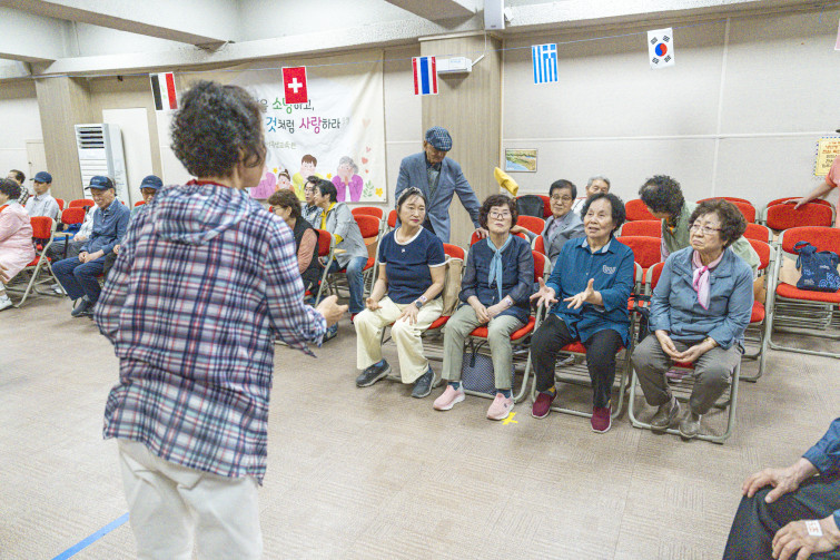 YTo1ODp7czo4OiJGaWxlTmFtZSI7czo0MDoiYWRiMzhlZTUtMDU3MC00Y2Q2LTkxZDMtYmI1ODk4OTA2NTAyLmpwZyI7czoxMjoiRmlsZURhdGVUaW1lIjtpOjE3NDg1ODU2MDI7czo4OiJGaWxlU2l6ZSI7aTozMzgwOTE3O3M6ODoiRmlsZVR5cGUiO2k6MjtzOjg6Ik1pbWVUeXBlIjtzOjEwOiJpbWFnZS9qcGVnIjtzOjEzOiJTZWN0aW9uc0ZvdW5kIjtzOjMwOiJBTllfVEFHLCBJRkQwLCBUSFVNQk5BSUwsIEVYSUYiO3M6ODoiQ09NUFVURUQiO2E6OTp7czo0OiJodG1sIjtzOjI2OiJ3aWR0aD0iMTc1MiIgaGVpZ2h0PSIxMTY4IiI7czo2OiJIZWlnaHQiO2k6MTE2ODtzOjU6IldpZHRoIjtpOjE3NTI7czo3OiJJc0NvbG9yIjtpOjE7czoxNzoiQnl0ZU9yZGVyTW90b3JvbGEiO2k6MDtzOjE1OiJBcGVydHVyZUZOdW1iZXIiO3M6NToiZi8yLjgiO3M6OToiQ29weXJpZ2h0IjtzOjQ6IllBQkMiO3M6MTg6IlRodW1ibmFpbC5GaWxlVHlwZSI7aToyO3M6MTg6IlRodW1ibmFpbC5NaW1lVHlwZSI7czoxMDoiaW1hZ2UvanBlZyI7fXM6NDoiTWFrZSI7czo0OiJTT05ZIjtzOjU6Ik1vZGVsIjtzOjg6IklMQ0UtN000IjtzOjExOiJYUmVzb2x1dGlvbiI7czo1OiIyNDAvMSI7czoxMToiWVJlc29sdXRpb24iO3M6NToiMjQwLzEiO3M6MTQ6IlJlc29sdXRpb25Vbml0IjtpOjI7czo4OiJTb2Z0d2FyZSI7czo1MjoiQWRvYmUgUGhvdG9zaG9wIExpZ2h0cm9vbSBDbGFzc2ljIDE0LjMuMSAoTWFjaW50b3NoKSI7czo4OiJEYXRlVGltZSI7czoxOToiMjAyNTowNTozMCAxNTowOTowOSI7czo2OiJBcnRpc3QiO3M6NzoiWUFCQ19TRyI7czo5OiJDb3B5cmlnaHQiO3M6NDoiWUFCQyI7czoxNjoiRXhpZl9JRkRfUG9pbnRlciI7aToyNTQ7czo5OiJUSFVNQk5BSUwiO2E6Njp7czoxMToiQ29tcHJlc3Npb24iO2k6NjtzOjExOiJYUmVzb2x1dGlvbiI7czo0OiI3Mi8xIjtzOjExOiJZUmVzb2x1dGlvbiI7czo0OiI3Mi8xIjtzOjE0OiJSZXNvbHV0aW9uVW5pdCI7aToyO3M6MjE6IkpQRUdJbnRlcmNoYW5nZUZvcm1hdCI7aToxMDQwO3M6Mjc6IkpQRUdJbnRlcmNoYW5nZUZvcm1hdExlbmd0aCI7aToxODk2NDt9czoxMjoiRXhwb3N1cmVUaW1lIjtzOjY6IjEvMTAwMCI7czo3OiJGTnVtYmVyIjtzOjU6IjI4LzEwIjtzOjE1OiJFeHBvc3VyZVByb2dyYW0iO2k6MTtzOjE1OiJJU09TcGVlZFJhdGluZ3MiO2k6MjAwMDtzOjE5OiJVbmRlZmluZWRUYWc6MHg4ODMwIjtpOjI7czoxOToiVW5kZWZpbmVkVGFnOjB4ODgzMiI7aToyMDAwO3M6MTE6IkV4aWZWZXJzaW9uIjtzOjQ6IjAyMzIiO3M6MTY6IkRhdGVUaW1lT3JpZ2luYWwiO3M6MTk6IjIwMjU6MDU6MzAgMTI6MTA6MjYiO3M6MTc6IkRhdGVUaW1lRGlnaXRpemVkIjtzOjE5OiIyMDI1OjA1OjMwIDEyOjEwOjI2IjtzOjE5OiJVbmRlZmluZWRUYWc6MHg5MDEwIjtzOjY6IiswOTowMCI7czoxOToiVW5kZWZpbmVkVGFnOjB4OTAxMSI7czo2OiIrMDk6MDAiO3M6MTk6IlVuZGVmaW5lZFRhZzoweDkwMTIiO3M6NjoiKzA5OjAwIjtzOjE3OiJTaHV0dGVyU3BlZWRWYWx1ZSI7czoxNToiOTk2NTc4NC8xMDAwMDAwIjtzOjEzOiJBcGVydHVyZVZhbHVlIjtzOjE1OiIyOTcwODU0LzEwMDAwMDAiO3M6MTU6IkJyaWdodG5lc3NWYWx1ZSI7czo5OiI2MjY0LzI1NjAiO3M6MTc6IkV4cG9zdXJlQmlhc1ZhbHVlIjtzOjQ6IjAvMTAiO3M6MTY6Ik1heEFwZXJ0dXJlVmFsdWUiO3M6NzoiNzYwLzI1NiI7czoxMjoiTWV0ZXJpbmdNb2RlIjtpOjU7czoxMToiTGlnaHRTb3VyY2UiO2k6MDtzOjU6IkZsYXNoIjtpOjE2O3M6MTE6IkZvY2FsTGVuZ3RoIjtzOjY6IjI0MC8xMCI7czoxODoiU3ViU2VjVGltZU9yaWdpbmFsIjtzOjM6IjIzMiI7czoxOToiU3ViU2VjVGltZURpZ2l0aXplZCI7czozOiIyMzIiO3M6MTA6IkNvbG9yU3BhY2UiO2k6NjU1MzU7czoyMToiRm9jYWxQbGFuZVhSZXNvbHV0aW9uIjtzOjE0OiI2NDQ0OTMzOS8zMjc2OCI7czoyMToiRm9jYWxQbGFuZVlSZXNvbHV0aW9uIjtzOjE0OiI2NDQ0OTMzOS8zMjc2OCI7czoyNDoiRm9jYWxQbGFuZVJlc29sdXRpb25Vbml0IjtpOjM7czoxMDoiRmlsZVNvdXJjZSI7czoxOiIDIjtzOjk6IlNjZW5lVHlwZSI7czoxOiIBIjtzOjE0OiJDdXN0b21SZW5kZXJlZCI7aTowO3M6MTI6IkV4cG9zdXJlTW9kZSI7aToxO3M6MTI6IldoaXRlQmFsYW5jZSI7aToxO3M6MTY6IkRpZ2l0YWxab29tUmF0aW8iO3M6NToiMTYvMTYiO3M6MjE6IkZvY2FsTGVuZ3RoSW4zNW1tRmlsbSI7aToyNDtzOjE2OiJTY2VuZUNhcHR1cmVUeXBlIjtpOjA7czo4OiJDb250cmFzdCI7aTowO3M6MTA6IlNhdHVyYXRpb24iO2k6MDtzOjk6IlNoYXJwbmVzcyI7aTowO3M6MTk6IlVuZGVmaW5lZFRhZzoweEE0MzIiO2E6NDp7aTowO3M6NjoiMjQwLzEwIjtpOjE7czo2OiI3MDAvMTAiO2k6MjtzOjU6IjI4LzEwIjtpOjM7czo1OiIyOC8xMCI7fXM6MTk6IlVuZGVmaW5lZFRhZzoweEE0MzQiO3M6MjE6IkZFIDI0LTcwbW0gRjIuOCBHTSBJSSI7fQ==