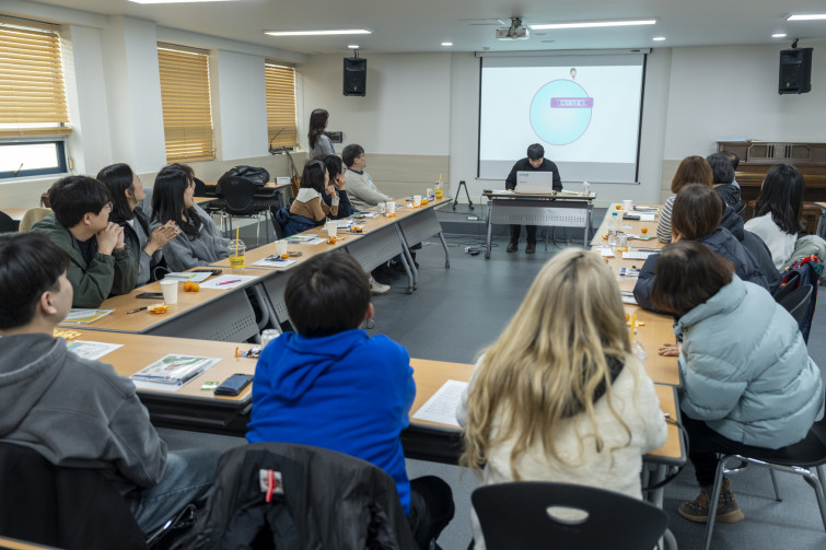 YTo1ODp7czo4OiJGaWxlTmFtZSI7czo0MDoiYjI5YjA1NDktMTIwYi00YmFjLWIxMzctZGQ5ZmFlZGE5OTFlLmpwZyI7czoxMjoiRmlsZURhdGVUaW1lIjtpOjE3Njg4ODY0MjI7czo4OiJGaWxlU2l6ZSI7aToxMjEwNzA2O3M6ODoiRmlsZVR5cGUiO2k6MjtzOjg6Ik1pbWVUeXBlIjtzOjEwOiJpbWFnZS9qcGVnIjtzOjEzOiJTZWN0aW9uc0ZvdW5kIjtzOjMwOiJBTllfVEFHLCBJRkQwLCBUSFVNQk5BSUwsIEVYSUYiO3M6ODoiQ09NUFVURUQiO2E6OTp7czo0OiJodG1sIjtzOjI2OiJ3aWR0aD0iMTc1MiIgaGVpZ2h0PSIxMTY4IiI7czo2OiJIZWlnaHQiO2k6MTE2ODtzOjU6IldpZHRoIjtpOjE3NTI7czo3OiJJc0NvbG9yIjtpOjE7czoxNzoiQnl0ZU9yZGVyTW90b3JvbGEiO2k6MDtzOjE1OiJBcGVydHVyZUZOdW1iZXIiO3M6NToiZi8zLjIiO3M6OToiQ29weXJpZ2h0IjtzOjQ6IllBQkMiO3M6MTg6IlRodW1ibmFpbC5GaWxlVHlwZSI7aToyO3M6MTg6IlRodW1ibmFpbC5NaW1lVHlwZSI7czoxMDoiaW1hZ2UvanBlZyI7fXM6NDoiTWFrZSI7czo0OiJTT05ZIjtzOjU6Ik1vZGVsIjtzOjg6IklMQ0UtN000IjtzOjExOiJYUmVzb2x1dGlvbiI7czo1OiIyNDAvMSI7czoxMToiWVJlc29sdXRpb24iO3M6NToiMjQwLzEiO3M6MTQ6IlJlc29sdXRpb25Vbml0IjtpOjI7czo4OiJTb2Z0d2FyZSI7czo1MjoiQWRvYmUgUGhvdG9zaG9wIExpZ2h0cm9vbSBDbGFzc2ljIDE0LjEuMSAoTWFjaW50b3NoKSI7czo4OiJEYXRlVGltZSI7czoxOToiMjAyNjowMToxOSAyMTozNjoyNiI7czo2OiJBcnRpc3QiO3M6NzoiWUFCQ19TRyI7czo5OiJDb3B5cmlnaHQiO3M6NDoiWUFCQyI7czoxNjoiRXhpZl9JRkRfUG9pbnRlciI7aToyNTQ7czo5OiJUSFVNQk5BSUwiO2E6Njp7czoxMToiQ29tcHJlc3Npb24iO2k6NjtzOjExOiJYUmVzb2x1dGlvbiI7czo0OiI3Mi8xIjtzOjExOiJZUmVzb2x1dGlvbiI7czo0OiI3Mi8xIjtzOjE0OiJSZXNvbHV0aW9uVW5pdCI7aToyO3M6MjE6IkpQRUdJbnRlcmNoYW5nZUZvcm1hdCI7aToxMDQwO3M6Mjc6IkpQRUdJbnRlcmNoYW5nZUZvcm1hdExlbmd0aCI7aToxNjU1OTt9czoxMjoiRXhwb3N1cmVUaW1lIjtzOjQ6IjEvNjAiO3M6NzoiRk51bWJlciI7czo1OiIzMi8xMCI7czoxNToiRXhwb3N1cmVQcm9ncmFtIjtpOjE7czoxNToiSVNPU3BlZWRSYXRpbmdzIjtpOjE2MDtzOjE5OiJVbmRlZmluZWRUYWc6MHg4ODMwIjtpOjI7czoxOToiVW5kZWZpbmVkVGFnOjB4ODgzMiI7aToxNjA7czoxMToiRXhpZlZlcnNpb24iO3M6NDoiMDIzMiI7czoxNjoiRGF0ZVRpbWVPcmlnaW5hbCI7czoxOToiMjAyNjowMToxNyAxNjoxOTowOSI7czoxNzoiRGF0ZVRpbWVEaWdpdGl6ZWQiO3M6MTk6IjIwMjY6MDE6MTcgMTY6MTk6MDkiO3M6MTk6IlVuZGVmaW5lZFRhZzoweDkwMTAiO3M6NjoiKzA5OjAwIjtzOjE5OiJVbmRlZmluZWRUYWc6MHg5MDExIjtzOjY6IiswOTowMCI7czoxOToiVW5kZWZpbmVkVGFnOjB4OTAxMiI7czo2OiIrMDk6MDAiO3M6MTc6IlNodXR0ZXJTcGVlZFZhbHVlIjtzOjE1OiI1OTA2ODkxLzEwMDAwMDAiO3M6MTM6IkFwZXJ0dXJlVmFsdWUiO3M6MTU6IjMzNTYxNDQvMTAwMDAwMCI7czoxNToiQnJpZ2h0bmVzc1ZhbHVlIjtzOjk6Ijc5NzQvMjU2MCI7czoxNzoiRXhwb3N1cmVCaWFzVmFsdWUiO3M6NDoiMC8xMCI7czoxNjoiTWF4QXBlcnR1cmVWYWx1ZSI7czo3OiI3NjAvMjU2IjtzOjEyOiJNZXRlcmluZ01vZGUiO2k6NTtzOjExOiJMaWdodFNvdXJjZSI7aToyNTU7czo1OiJGbGFzaCI7aToxNjtzOjExOiJGb2NhbExlbmd0aCI7czo2OiIzMDAvMTAiO3M6MTg6IlN1YlNlY1RpbWVPcmlnaW5hbCI7czozOiIyMzYiO3M6MTk6IlN1YlNlY1RpbWVEaWdpdGl6ZWQiO3M6MzoiMjM2IjtzOjEwOiJDb2xvclNwYWNlIjtpOjY1NTM1O3M6MjE6IkZvY2FsUGxhbmVYUmVzb2x1dGlvbiI7czoxNDoiNjQ0NDkzMzkvMzI3NjgiO3M6MjE6IkZvY2FsUGxhbmVZUmVzb2x1dGlvbiI7czoxNDoiNjQ0NDkzMzkvMzI3NjgiO3M6MjQ6IkZvY2FsUGxhbmVSZXNvbHV0aW9uVW5pdCI7aTozO3M6MTA6IkZpbGVTb3VyY2UiO3M6MToiAyI7czo5OiJTY2VuZVR5cGUiO3M6MToiASI7czoxNDoiQ3VzdG9tUmVuZGVyZWQiO2k6MDtzOjEyOiJFeHBvc3VyZU1vZGUiO2k6MTtzOjEyOiJXaGl0ZUJhbGFuY2UiO2k6MTtzOjE2OiJEaWdpdGFsWm9vbVJhdGlvIjtzOjU6IjE2LzE2IjtzOjIxOiJGb2NhbExlbmd0aEluMzVtbUZpbG0iO2k6MzA7czoxNjoiU2NlbmVDYXB0dXJlVHlwZSI7aTowO3M6ODoiQ29udHJhc3QiO2k6MTtzOjEwOiJTYXR1cmF0aW9uIjtpOjE7czo5OiJTaGFycG5lc3MiO2k6MDtzOjE5OiJVbmRlZmluZWRUYWc6MHhBNDMyIjthOjQ6e2k6MDtzOjY6IjI0MC8xMCI7aToxO3M6NjoiNzAwLzEwIjtpOjI7czo1OiIyOC8xMCI7aTozO3M6NToiMjgvMTAiO31zOjE5OiJVbmRlZmluZWRUYWc6MHhBNDM0IjtzOjIxOiJGRSAyNC03MG1tIEYyLjggR00gSUkiO30=