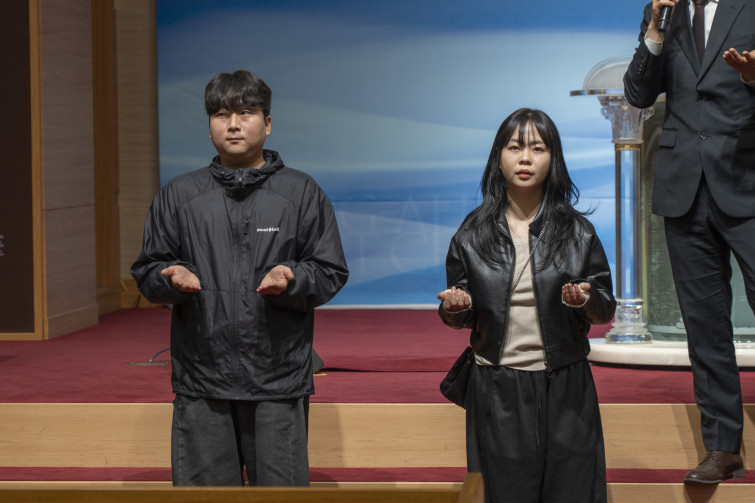 YTo1ODp7czo4OiJGaWxlTmFtZSI7czo0MDoiYjM0ZDE2MzktYWQ0Yi00YTFjLWI5ZWUtM2M4YzZlNDcyNjNhLmpwZyI7czoxMjoiRmlsZURhdGVUaW1lIjtpOjE3NzUzNTc0MDY7czo4OiJGaWxlU2l6ZSI7aToxNDc2NTc0O3M6ODoiRmlsZVR5cGUiO2k6MjtzOjg6Ik1pbWVUeXBlIjtzOjEwOiJpbWFnZS9qcGVnIjtzOjEzOiJTZWN0aW9uc0ZvdW5kIjtzOjMwOiJBTllfVEFHLCBJRkQwLCBUSFVNQk5BSUwsIEVYSUYiO3M6ODoiQ09NUFVURUQiO2E6OTp7czo0OiJodG1sIjtzOjI2OiJ3aWR0aD0iMjAyNCIgaGVpZ2h0PSIxMzQ5IiI7czo2OiJIZWlnaHQiO2k6MTM0OTtzOjU6IldpZHRoIjtpOjIwMjQ7czo3OiJJc0NvbG9yIjtpOjE7czoxNzoiQnl0ZU9yZGVyTW90b3JvbGEiO2k6MDtzOjE1OiJBcGVydHVyZUZOdW1iZXIiO3M6NToiZi81LjAiO3M6OToiQ29weXJpZ2h0IjtzOjQ6IllBQkMiO3M6MTg6IlRodW1ibmFpbC5GaWxlVHlwZSI7aToyO3M6MTg6IlRodW1ibmFpbC5NaW1lVHlwZSI7czoxMDoiaW1hZ2UvanBlZyI7fXM6NDoiTWFrZSI7czo0OiJTT05ZIjtzOjU6Ik1vZGVsIjtzOjg6IklMQ0UtN000IjtzOjExOiJYUmVzb2x1dGlvbiI7czo1OiIyNDAvMSI7czoxMToiWVJlc29sdXRpb24iO3M6NToiMjQwLzEiO3M6MTQ6IlJlc29sdXRpb25Vbml0IjtpOjI7czo4OiJTb2Z0d2FyZSI7czo1MDoiQWRvYmUgUGhvdG9zaG9wIExpZ2h0cm9vbSBDbGFzc2ljIDE1LjIgKE1hY2ludG9zaCkiO3M6ODoiRGF0ZVRpbWUiO3M6MTk6IjIwMjY6MDM6MjYgMTA6NTU6MDYiO3M6NjoiQXJ0aXN0IjtzOjc6IllBQkNfU0ciO3M6OToiQ29weXJpZ2h0IjtzOjQ6IllBQkMiO3M6MTY6IkV4aWZfSUZEX1BvaW50ZXIiO2k6MjUyO3M6OToiVEhVTUJOQUlMIjthOjY6e3M6MTE6IkNvbXByZXNzaW9uIjtpOjY7czoxMToiWFJlc29sdXRpb24iO3M6NDoiNzIvMSI7czoxMToiWVJlc29sdXRpb24iO3M6NDoiNzIvMSI7czoxNDoiUmVzb2x1dGlvblVuaXQiO2k6MjtzOjIxOiJKUEVHSW50ZXJjaGFuZ2VGb3JtYXQiO2k6MTAzODtzOjI3OiJKUEVHSW50ZXJjaGFuZ2VGb3JtYXRMZW5ndGgiO2k6MTMxNzk7fXM6MTI6IkV4cG9zdXJlVGltZSI7czo1OiIxLzE2MCI7czo3OiJGTnVtYmVyIjtzOjM6IjUvMSI7czoxNToiRXhwb3N1cmVQcm9ncmFtIjtpOjE7czoxNToiSVNPU3BlZWRSYXRpbmdzIjtpOjEwMDA7czoxOToiVW5kZWZpbmVkVGFnOjB4ODgzMCI7aToyO3M6MTk6IlVuZGVmaW5lZFRhZzoweDg4MzIiO2k6MTAwMDtzOjExOiJFeGlmVmVyc2lvbiI7czo0OiIwMjMyIjtzOjE2OiJEYXRlVGltZU9yaWdpbmFsIjtzOjE5OiIyMDI2OjAzOjIyIDE1OjIxOjUxIjtzOjE3OiJEYXRlVGltZURpZ2l0aXplZCI7czoxOToiMjAyNjowMzoyMiAxNToyMTo1MSI7czoxOToiVW5kZWZpbmVkVGFnOjB4OTAxMCI7czo2OiIrMDk6MDAiO3M6MTk6IlVuZGVmaW5lZFRhZzoweDkwMTEiO3M6NjoiKzA5OjAwIjtzOjE5OiJVbmRlZmluZWRUYWc6MHg5MDEyIjtzOjY6IiswOTowMCI7czoxNzoiU2h1dHRlclNwZWVkVmFsdWUiO3M6MTU6IjczMjE5MjgvMTAwMDAwMCI7czoxMzoiQXBlcnR1cmVWYWx1ZSI7czoxNToiNDY0Mzg1Ni8xMDAwMDAwIjtzOjE1OiJCcmlnaHRuZXNzVmFsdWUiO3M6OToiODA0NC8yNTYwIjtzOjE3OiJFeHBvc3VyZUJpYXNWYWx1ZSI7czo0OiIwLzEwIjtzOjE2OiJNYXhBcGVydHVyZVZhbHVlIjtzOjg6IjEwMjQvMjU2IjtzOjEyOiJNZXRlcmluZ01vZGUiO2k6NTtzOjExOiJMaWdodFNvdXJjZSI7aTowO3M6NToiRmxhc2giO2k6MTY7czoxMToiRm9jYWxMZW5ndGgiO3M6NzoiMTA1MC8xMCI7czoxODoiU3ViU2VjVGltZU9yaWdpbmFsIjtzOjM6IjUwNyI7czoxOToiU3ViU2VjVGltZURpZ2l0aXplZCI7czozOiI1MDciO3M6MTA6IkNvbG9yU3BhY2UiO2k6NjU1MzU7czoyMToiRm9jYWxQbGFuZVhSZXNvbHV0aW9uIjtzOjE0OiI2NDQ0OTMzOS8zMjc2OCI7czoyMToiRm9jYWxQbGFuZVlSZXNvbHV0aW9uIjtzOjE0OiI2NDQ0OTMzOS8zMjc2OCI7czoyNDoiRm9jYWxQbGFuZVJlc29sdXRpb25Vbml0IjtpOjM7czoxMDoiRmlsZVNvdXJjZSI7czoxOiIDIjtzOjk6IlNjZW5lVHlwZSI7czoxOiIBIjtzOjE0OiJDdXN0b21SZW5kZXJlZCI7aTowO3M6MTI6IkV4cG9zdXJlTW9kZSI7aToxO3M6MTI6IldoaXRlQmFsYW5jZSI7aTowO3M6MTY6IkRpZ2l0YWxab29tUmF0aW8iO3M6NToiMTYvMTYiO3M6MjE6IkZvY2FsTGVuZ3RoSW4zNW1tRmlsbSI7aToxMDU7czoxNjoiU2NlbmVDYXB0dXJlVHlwZSI7aTowO3M6ODoiQ29udHJhc3QiO2k6MDtzOjEwOiJTYXR1cmF0aW9uIjtpOjA7czo5OiJTaGFycG5lc3MiO2k6MDtzOjE5OiJVbmRlZmluZWRUYWc6MHhBNDMyIjthOjQ6e2k6MDtzOjY6IjI0MC8xMCI7aToxO3M6NzoiMTA1MC8xMCI7aToyO3M6NToiNDAvMTAiO2k6MztzOjU6IjQwLzEwIjt9czoxOToiVW5kZWZpbmVkVGFnOjB4QTQzNCI7czoyMDoiRkUgMjQtMTA1bW0gRjQgRyBPU1MiO30=