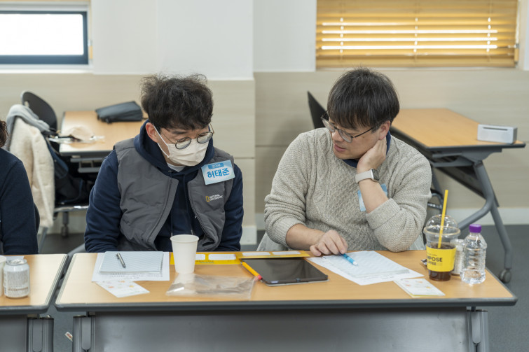 YTo1ODp7czo4OiJGaWxlTmFtZSI7czo0MDoiYmZjZjRmZDUtYmE1Mi00YjdiLTk1ODAtZTdhZmQ4ZjdlNjUzLmpwZyI7czoxMjoiRmlsZURhdGVUaW1lIjtpOjE3Njg4ODY0MTk7czo4OiJGaWxlU2l6ZSI7aToxMDg3MzExO3M6ODoiRmlsZVR5cGUiO2k6MjtzOjg6Ik1pbWVUeXBlIjtzOjEwOiJpbWFnZS9qcGVnIjtzOjEzOiJTZWN0aW9uc0ZvdW5kIjtzOjMwOiJBTllfVEFHLCBJRkQwLCBUSFVNQk5BSUwsIEVYSUYiO3M6ODoiQ09NUFVURUQiO2E6OTp7czo0OiJodG1sIjtzOjI2OiJ3aWR0aD0iMTc1MiIgaGVpZ2h0PSIxMTY4IiI7czo2OiJIZWlnaHQiO2k6MTE2ODtzOjU6IldpZHRoIjtpOjE3NTI7czo3OiJJc0NvbG9yIjtpOjE7czoxNzoiQnl0ZU9yZGVyTW90b3JvbGEiO2k6MDtzOjE1OiJBcGVydHVyZUZOdW1iZXIiO3M6NToiZi8zLjIiO3M6OToiQ29weXJpZ2h0IjtzOjQ6IllBQkMiO3M6MTg6IlRodW1ibmFpbC5GaWxlVHlwZSI7aToyO3M6MTg6IlRodW1ibmFpbC5NaW1lVHlwZSI7czoxMDoiaW1hZ2UvanBlZyI7fXM6NDoiTWFrZSI7czo0OiJTT05ZIjtzOjU6Ik1vZGVsIjtzOjg6IklMQ0UtN000IjtzOjExOiJYUmVzb2x1dGlvbiI7czo1OiIyNDAvMSI7czoxMToiWVJlc29sdXRpb24iO3M6NToiMjQwLzEiO3M6MTQ6IlJlc29sdXRpb25Vbml0IjtpOjI7czo4OiJTb2Z0d2FyZSI7czo1MjoiQWRvYmUgUGhvdG9zaG9wIExpZ2h0cm9vbSBDbGFzc2ljIDE0LjEuMSAoTWFjaW50b3NoKSI7czo4OiJEYXRlVGltZSI7czoxOToiMjAyNjowMToxOSAyMTozNjoxNyI7czo2OiJBcnRpc3QiO3M6NzoiWUFCQ19TRyI7czo5OiJDb3B5cmlnaHQiO3M6NDoiWUFCQyI7czoxNjoiRXhpZl9JRkRfUG9pbnRlciI7aToyNTQ7czo5OiJUSFVNQk5BSUwiO2E6Njp7czoxMToiQ29tcHJlc3Npb24iO2k6NjtzOjExOiJYUmVzb2x1dGlvbiI7czo0OiI3Mi8xIjtzOjExOiJZUmVzb2x1dGlvbiI7czo0OiI3Mi8xIjtzOjE0OiJSZXNvbHV0aW9uVW5pdCI7aToyO3M6MjE6IkpQRUdJbnRlcmNoYW5nZUZvcm1hdCI7aToxMDQwO3M6Mjc6IkpQRUdJbnRlcmNoYW5nZUZvcm1hdExlbmd0aCI7aToxNDIyMjt9czoxMjoiRXhwb3N1cmVUaW1lIjtzOjQ6IjEvNjAiO3M6NzoiRk51bWJlciI7czo1OiIzMi8xMCI7czoxNToiRXhwb3N1cmVQcm9ncmFtIjtpOjE7czoxNToiSVNPU3BlZWRSYXRpbmdzIjtpOjE2MDtzOjE5OiJVbmRlZmluZWRUYWc6MHg4ODMwIjtpOjI7czoxOToiVW5kZWZpbmVkVGFnOjB4ODgzMiI7aToxNjA7czoxMToiRXhpZlZlcnNpb24iO3M6NDoiMDIzMiI7czoxNjoiRGF0ZVRpbWVPcmlnaW5hbCI7czoxOToiMjAyNjowMToxNyAxNDoxMTo1OCI7czoxNzoiRGF0ZVRpbWVEaWdpdGl6ZWQiO3M6MTk6IjIwMjY6MDE6MTcgMTQ6MTE6NTgiO3M6MTk6IlVuZGVmaW5lZFRhZzoweDkwMTAiO3M6NjoiKzA5OjAwIjtzOjE5OiJVbmRlZmluZWRUYWc6MHg5MDExIjtzOjY6IiswOTowMCI7czoxOToiVW5kZWZpbmVkVGFnOjB4OTAxMiI7czo2OiIrMDk6MDAiO3M6MTc6IlNodXR0ZXJTcGVlZFZhbHVlIjtzOjE1OiI1OTA2ODkxLzEwMDAwMDAiO3M6MTM6IkFwZXJ0dXJlVmFsdWUiO3M6MTU6IjMzNTYxNDQvMTAwMDAwMCI7czoxNToiQnJpZ2h0bmVzc1ZhbHVlIjtzOjk6Ijk3MzQvMjU2MCI7czoxNzoiRXhwb3N1cmVCaWFzVmFsdWUiO3M6NDoiMC8xMCI7czoxNjoiTWF4QXBlcnR1cmVWYWx1ZSI7czo3OiI3NjAvMjU2IjtzOjEyOiJNZXRlcmluZ01vZGUiO2k6NTtzOjExOiJMaWdodFNvdXJjZSI7aToyNTU7czo1OiJGbGFzaCI7aToxMztzOjExOiJGb2NhbExlbmd0aCI7czo2OiI3MDAvMTAiO3M6MTg6IlN1YlNlY1RpbWVPcmlnaW5hbCI7czozOiI0NDYiO3M6MTk6IlN1YlNlY1RpbWVEaWdpdGl6ZWQiO3M6MzoiNDQ2IjtzOjEwOiJDb2xvclNwYWNlIjtpOjY1NTM1O3M6MjE6IkZvY2FsUGxhbmVYUmVzb2x1dGlvbiI7czoxNDoiNjQ0NDkzMzkvMzI3NjgiO3M6MjE6IkZvY2FsUGxhbmVZUmVzb2x1dGlvbiI7czoxNDoiNjQ0NDkzMzkvMzI3NjgiO3M6MjQ6IkZvY2FsUGxhbmVSZXNvbHV0aW9uVW5pdCI7aTozO3M6MTA6IkZpbGVTb3VyY2UiO3M6MToiAyI7czo5OiJTY2VuZVR5cGUiO3M6MToiASI7czoxNDoiQ3VzdG9tUmVuZGVyZWQiO2k6MDtzOjEyOiJFeHBvc3VyZU1vZGUiO2k6MTtzOjEyOiJXaGl0ZUJhbGFuY2UiO2k6MTtzOjE2OiJEaWdpdGFsWm9vbVJhdGlvIjtzOjU6IjE2LzE2IjtzOjIxOiJGb2NhbExlbmd0aEluMzVtbUZpbG0iO2k6NzA7czoxNjoiU2NlbmVDYXB0dXJlVHlwZSI7aTowO3M6ODoiQ29udHJhc3QiO2k6MTtzOjEwOiJTYXR1cmF0aW9uIjtpOjE7czo5OiJTaGFycG5lc3MiO2k6MDtzOjE5OiJVbmRlZmluZWRUYWc6MHhBNDMyIjthOjQ6e2k6MDtzOjY6IjI0MC8xMCI7aToxO3M6NjoiNzAwLzEwIjtpOjI7czo1OiIyOC8xMCI7aTozO3M6NToiMjgvMTAiO31zOjE5OiJVbmRlZmluZWRUYWc6MHhBNDM0IjtzOjIxOiJGRSAyNC03MG1tIEYyLjggR00gSUkiO30=