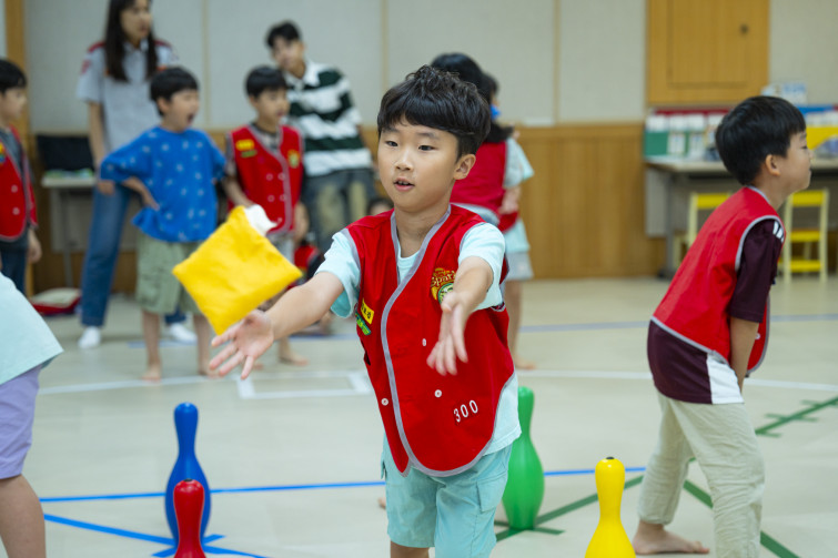 YTo1ODp7czo4OiJGaWxlTmFtZSI7czo0MDoiYzEyMzliOGItYjlmMi00YWEzLTg2MDktMmNmYzljODgzNzcyLmpwZyI7czoxMjoiRmlsZURhdGVUaW1lIjtpOjE3NTc4MjAxNzU7czo4OiJGaWxlU2l6ZSI7aToxMjA2NDcxO3M6ODoiRmlsZVR5cGUiO2k6MjtzOjg6Ik1pbWVUeXBlIjtzOjEwOiJpbWFnZS9qcGVnIjtzOjEzOiJTZWN0aW9uc0ZvdW5kIjtzOjMwOiJBTllfVEFHLCBJRkQwLCBUSFVNQk5BSUwsIEVYSUYiO3M6ODoiQ09NUFVURUQiO2E6OTp7czo0OiJodG1sIjtzOjI2OiJ3aWR0aD0iMTc1MiIgaGVpZ2h0PSIxMTY4IiI7czo2OiJIZWlnaHQiO2k6MTE2ODtzOjU6IldpZHRoIjtpOjE3NTI7czo3OiJJc0NvbG9yIjtpOjE7czoxNzoiQnl0ZU9yZGVyTW90b3JvbGEiO2k6MDtzOjE1OiJBcGVydHVyZUZOdW1iZXIiO3M6NToiZi8yLjgiO3M6OToiQ29weXJpZ2h0IjtzOjQ6IllBQkMiO3M6MTg6IlRodW1ibmFpbC5GaWxlVHlwZSI7aToyO3M6MTg6IlRodW1ibmFpbC5NaW1lVHlwZSI7czoxMDoiaW1hZ2UvanBlZyI7fXM6NDoiTWFrZSI7czo0OiJTT05ZIjtzOjU6Ik1vZGVsIjtzOjg6IklMQ0UtN000IjtzOjExOiJYUmVzb2x1dGlvbiI7czo1OiIyNDAvMSI7czoxMToiWVJlc29sdXRpb24iO3M6NToiMjQwLzEiO3M6MTQ6IlJlc29sdXRpb25Vbml0IjtpOjI7czo4OiJTb2Z0d2FyZSI7czo1MjoiQWRvYmUgUGhvdG9zaG9wIExpZ2h0cm9vbSBDbGFzc2ljIDE0LjUuMSAoTWFjaW50b3NoKSI7czo4OiJEYXRlVGltZSI7czoxOToiMjAyNTowOToxNCAxMjoyMDo0MSI7czo2OiJBcnRpc3QiO3M6NzoiWUFCQ19TRyI7czo5OiJDb3B5cmlnaHQiO3M6NDoiWUFCQyI7czoxNjoiRXhpZl9JRkRfUG9pbnRlciI7aToyNTQ7czo5OiJUSFVNQk5BSUwiO2E6Njp7czoxMToiQ29tcHJlc3Npb24iO2k6NjtzOjExOiJYUmVzb2x1dGlvbiI7czo0OiI3Mi8xIjtzOjExOiJZUmVzb2x1dGlvbiI7czo0OiI3Mi8xIjtzOjE0OiJSZXNvbHV0aW9uVW5pdCI7aToyO3M6MjE6IkpQRUdJbnRlcmNoYW5nZUZvcm1hdCI7aToxMDQwO3M6Mjc6IkpQRUdJbnRlcmNoYW5nZUZvcm1hdExlbmd0aCI7aToxNzk0Mzt9czoxMjoiRXhwb3N1cmVUaW1lIjtzOjU6IjEvMjUwIjtzOjc6IkZOdW1iZXIiO3M6NToiMjgvMTAiO3M6MTU6IkV4cG9zdXJlUHJvZ3JhbSI7aToxO3M6MTU6IklTT1NwZWVkUmF0aW5ncyI7aTo0MDA7czoxOToiVW5kZWZpbmVkVGFnOjB4ODgzMCI7aToyO3M6MTk6IlVuZGVmaW5lZFRhZzoweDg4MzIiO2k6NDAwO3M6MTE6IkV4aWZWZXJzaW9uIjtzOjQ6IjAyMzIiO3M6MTY6IkRhdGVUaW1lT3JpZ2luYWwiO3M6MTk6IjIwMjU6MDk6MTMgMTA6MjM6NTciO3M6MTc6IkRhdGVUaW1lRGlnaXRpemVkIjtzOjE5OiIyMDI1OjA5OjEzIDEwOjIzOjU3IjtzOjE5OiJVbmRlZmluZWRUYWc6MHg5MDEwIjtzOjY6IiswOTowMCI7czoxOToiVW5kZWZpbmVkVGFnOjB4OTAxMSI7czo2OiIrMDk6MDAiO3M6MTk6IlVuZGVmaW5lZFRhZzoweDkwMTIiO3M6NjoiKzA5OjAwIjtzOjE3OiJTaHV0dGVyU3BlZWRWYWx1ZSI7czoxNToiNzk2NTc4NC8xMDAwMDAwIjtzOjEzOiJBcGVydHVyZVZhbHVlIjtzOjE1OiIyOTcwODU0LzEwMDAwMDAiO3M6MTU6IkJyaWdodG5lc3NWYWx1ZSI7czo5OiI4NzU0LzI1NjAiO3M6MTc6IkV4cG9zdXJlQmlhc1ZhbHVlIjtzOjQ6IjAvMTAiO3M6MTY6Ik1heEFwZXJ0dXJlVmFsdWUiO3M6NzoiNzYwLzI1NiI7czoxMjoiTWV0ZXJpbmdNb2RlIjtpOjU7czoxMToiTGlnaHRTb3VyY2UiO2k6MDtzOjU6IkZsYXNoIjtpOjEzO3M6MTE6IkZvY2FsTGVuZ3RoIjtzOjY6IjcwMC8xMCI7czoxODoiU3ViU2VjVGltZU9yaWdpbmFsIjtzOjM6IjU0MSI7czoxOToiU3ViU2VjVGltZURpZ2l0aXplZCI7czozOiI1NDEiO3M6MTA6IkNvbG9yU3BhY2UiO2k6NjU1MzU7czoyMToiRm9jYWxQbGFuZVhSZXNvbHV0aW9uIjtzOjE0OiI2NDQ0OTMzOS8zMjc2OCI7czoyMToiRm9jYWxQbGFuZVlSZXNvbHV0aW9uIjtzOjE0OiI2NDQ0OTMzOS8zMjc2OCI7czoyNDoiRm9jYWxQbGFuZVJlc29sdXRpb25Vbml0IjtpOjM7czoxMDoiRmlsZVNvdXJjZSI7czoxOiIDIjtzOjk6IlNjZW5lVHlwZSI7czoxOiIBIjtzOjE0OiJDdXN0b21SZW5kZXJlZCI7aTowO3M6MTI6IkV4cG9zdXJlTW9kZSI7aToxO3M6MTI6IldoaXRlQmFsYW5jZSI7aToxO3M6MTY6IkRpZ2l0YWxab29tUmF0aW8iO3M6NToiMTYvMTYiO3M6MjE6IkZvY2FsTGVuZ3RoSW4zNW1tRmlsbSI7aTo3MDtzOjE2OiJTY2VuZUNhcHR1cmVUeXBlIjtpOjA7czo4OiJDb250cmFzdCI7aTowO3M6MTA6IlNhdHVyYXRpb24iO2k6MDtzOjk6IlNoYXJwbmVzcyI7aTowO3M6MTk6IlVuZGVmaW5lZFRhZzoweEE0MzIiO2E6NDp7aTowO3M6NjoiMjQwLzEwIjtpOjE7czo2OiI3MDAvMTAiO2k6MjtzOjU6IjI4LzEwIjtpOjM7czo1OiIyOC8xMCI7fXM6MTk6IlVuZGVmaW5lZFRhZzoweEE0MzQiO3M6MjE6IkZFIDI0LTcwbW0gRjIuOCBHTSBJSSI7fQ==