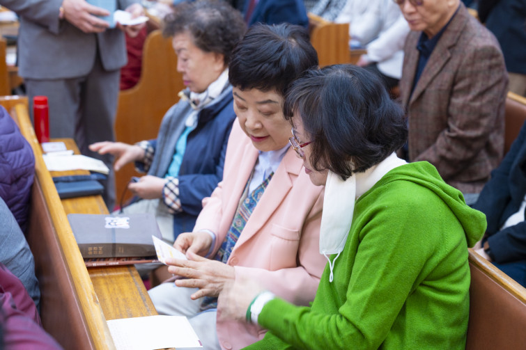 YTo1ODp7czo4OiJGaWxlTmFtZSI7czo0MDoiYzM0OGM5YzAtZDJkOS00NGFjLWFlMTAtZDJiZWQ4YjQ3NWZiLmpwZyI7czoxMjoiRmlsZURhdGVUaW1lIjtpOjE3NjIyNDU5Mzk7czo4OiJGaWxlU2l6ZSI7aToxNDE1MjIyO3M6ODoiRmlsZVR5cGUiO2k6MjtzOjg6Ik1pbWVUeXBlIjtzOjEwOiJpbWFnZS9qcGVnIjtzOjEzOiJTZWN0aW9uc0ZvdW5kIjtzOjMwOiJBTllfVEFHLCBJRkQwLCBUSFVNQk5BSUwsIEVYSUYiO3M6ODoiQ09NUFVURUQiO2E6OTp7czo0OiJodG1sIjtzOjI2OiJ3aWR0aD0iMTc1MiIgaGVpZ2h0PSIxMTY4IiI7czo2OiJIZWlnaHQiO2k6MTE2ODtzOjU6IldpZHRoIjtpOjE3NTI7czo3OiJJc0NvbG9yIjtpOjE7czoxNzoiQnl0ZU9yZGVyTW90b3JvbGEiO2k6MDtzOjE1OiJBcGVydHVyZUZOdW1iZXIiO3M6NToiZi80LjAiO3M6OToiQ29weXJpZ2h0IjtzOjQ6IllBQkMiO3M6MTg6IlRodW1ibmFpbC5GaWxlVHlwZSI7aToyO3M6MTg6IlRodW1ibmFpbC5NaW1lVHlwZSI7czoxMDoiaW1hZ2UvanBlZyI7fXM6NDoiTWFrZSI7czo0OiJTT05ZIjtzOjU6Ik1vZGVsIjtzOjg6IklMQ0UtN000IjtzOjExOiJYUmVzb2x1dGlvbiI7czo1OiIyNDAvMSI7czoxMToiWVJlc29sdXRpb24iO3M6NToiMjQwLzEiO3M6MTQ6IlJlc29sdXRpb25Vbml0IjtpOjI7czo4OiJTb2Z0d2FyZSI7czo1MDoiQWRvYmUgUGhvdG9zaG9wIExpZ2h0cm9vbSBDbGFzc2ljIDE1LjAgKE1hY2ludG9zaCkiO3M6ODoiRGF0ZVRpbWUiO3M6MTk6IjIwMjU6MTE6MDQgMTc6NDM6NTUiO3M6NjoiQXJ0aXN0IjtzOjc6IllBQkNfU0ciO3M6OToiQ29weXJpZ2h0IjtzOjQ6IllBQkMiO3M6MTY6IkV4aWZfSUZEX1BvaW50ZXIiO2k6MjUyO3M6OToiVEhVTUJOQUlMIjthOjY6e3M6MTE6IkNvbXByZXNzaW9uIjtpOjY7czoxMToiWFJlc29sdXRpb24iO3M6NDoiNzIvMSI7czoxMToiWVJlc29sdXRpb24iO3M6NDoiNzIvMSI7czoxNDoiUmVzb2x1dGlvblVuaXQiO2k6MjtzOjIxOiJKUEVHSW50ZXJjaGFuZ2VGb3JtYXQiO2k6MTAzODtzOjI3OiJKUEVHSW50ZXJjaGFuZ2VGb3JtYXRMZW5ndGgiO2k6MTg5Mzk7fXM6MTI6IkV4cG9zdXJlVGltZSI7czo0OiIxLzYwIjtzOjc6IkZOdW1iZXIiO3M6MzoiNC8xIjtzOjE1OiJFeHBvc3VyZVByb2dyYW0iO2k6MTtzOjE1OiJJU09TcGVlZFJhdGluZ3MiO2k6NTAwO3M6MTk6IlVuZGVmaW5lZFRhZzoweDg4MzAiO2k6MjtzOjE5OiJVbmRlZmluZWRUYWc6MHg4ODMyIjtpOjUwMDtzOjExOiJFeGlmVmVyc2lvbiI7czo0OiIwMjMyIjtzOjE2OiJEYXRlVGltZU9yaWdpbmFsIjtzOjE5OiIyMDI1OjExOjAyIDEwOjI3OjIxIjtzOjE3OiJEYXRlVGltZURpZ2l0aXplZCI7czoxOToiMjAyNToxMTowMiAxMDoyNzoyMSI7czoxOToiVW5kZWZpbmVkVGFnOjB4OTAxMCI7czo2OiIrMDk6MDAiO3M6MTk6IlVuZGVmaW5lZFRhZzoweDkwMTEiO3M6NjoiKzA5OjAwIjtzOjE5OiJVbmRlZmluZWRUYWc6MHg5MDEyIjtzOjY6IiswOTowMCI7czoxNzoiU2h1dHRlclNwZWVkVmFsdWUiO3M6MTU6IjU5MDY4OTEvMTAwMDAwMCI7czoxMzoiQXBlcnR1cmVWYWx1ZSI7czozOiI0LzEiO3M6MTU6IkJyaWdodG5lc3NWYWx1ZSI7czo5OiI0MDI0LzI1NjAiO3M6MTc6IkV4cG9zdXJlQmlhc1ZhbHVlIjtzOjQ6IjAvMTAiO3M6MTY6Ik1heEFwZXJ0dXJlVmFsdWUiO3M6NzoiNzYwLzI1NiI7czoxMjoiTWV0ZXJpbmdNb2RlIjtpOjU7czoxMToiTGlnaHRTb3VyY2UiO2k6MDtzOjU6IkZsYXNoIjtpOjE2O3M6MTE6IkZvY2FsTGVuZ3RoIjtzOjY6IjcwMC8xMCI7czoxODoiU3ViU2VjVGltZU9yaWdpbmFsIjtzOjM6IjEzOCI7czoxOToiU3ViU2VjVGltZURpZ2l0aXplZCI7czozOiIxMzgiO3M6MTA6IkNvbG9yU3BhY2UiO2k6NjU1MzU7czoyMToiRm9jYWxQbGFuZVhSZXNvbHV0aW9uIjtzOjE0OiI2NDQ0OTMzOS8zMjc2OCI7czoyMToiRm9jYWxQbGFuZVlSZXNvbHV0aW9uIjtzOjE0OiI2NDQ0OTMzOS8zMjc2OCI7czoyNDoiRm9jYWxQbGFuZVJlc29sdXRpb25Vbml0IjtpOjM7czoxMDoiRmlsZVNvdXJjZSI7czoxOiIDIjtzOjk6IlNjZW5lVHlwZSI7czoxOiIBIjtzOjE0OiJDdXN0b21SZW5kZXJlZCI7aTowO3M6MTI6IkV4cG9zdXJlTW9kZSI7aToxO3M6MTI6IldoaXRlQmFsYW5jZSI7aToxO3M6MTY6IkRpZ2l0YWxab29tUmF0aW8iO3M6NToiMTYvMTYiO3M6MjE6IkZvY2FsTGVuZ3RoSW4zNW1tRmlsbSI7aTo3MDtzOjE2OiJTY2VuZUNhcHR1cmVUeXBlIjtpOjA7czo4OiJDb250cmFzdCI7aTowO3M6MTA6IlNhdHVyYXRpb24iO2k6MDtzOjk6IlNoYXJwbmVzcyI7aTowO3M6MTk6IlVuZGVmaW5lZFRhZzoweEE0MzIiO2E6NDp7aTowO3M6NjoiMjQwLzEwIjtpOjE7czo2OiI3MDAvMTAiO2k6MjtzOjU6IjI4LzEwIjtpOjM7czo1OiIyOC8xMCI7fXM6MTk6IlVuZGVmaW5lZFRhZzoweEE0MzQiO3M6MjE6IkZFIDI0LTcwbW0gRjIuOCBHTSBJSSI7fQ==