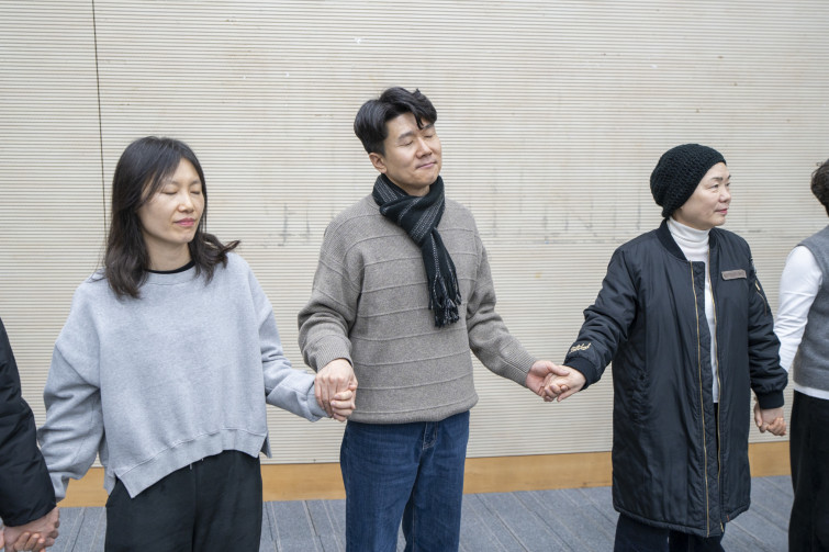 YTo1ODp7czo4OiJGaWxlTmFtZSI7czo0MDoiYzVkN2M2MTktODJjMC00NGM5LTg2NDEtZjMxYzI3YmZiNTNmLmpwZyI7czoxMjoiRmlsZURhdGVUaW1lIjtpOjE3NzIzNDgzNjc7czo4OiJGaWxlU2l6ZSI7aToxMzkwODk1O3M6ODoiRmlsZVR5cGUiO2k6MjtzOjg6Ik1pbWVUeXBlIjtzOjEwOiJpbWFnZS9qcGVnIjtzOjEzOiJTZWN0aW9uc0ZvdW5kIjtzOjMwOiJBTllfVEFHLCBJRkQwLCBUSFVNQk5BSUwsIEVYSUYiO3M6ODoiQ09NUFVURUQiO2E6OTp7czo0OiJodG1sIjtzOjI2OiJ3aWR0aD0iMTczOSIgaGVpZ2h0PSIxMTU5IiI7czo2OiJIZWlnaHQiO2k6MTE1OTtzOjU6IldpZHRoIjtpOjE3Mzk7czo3OiJJc0NvbG9yIjtpOjE7czoxNzoiQnl0ZU9yZGVyTW90b3JvbGEiO2k6MDtzOjE1OiJBcGVydHVyZUZOdW1iZXIiO3M6NToiZi8yLjgiO3M6OToiQ29weXJpZ2h0IjtzOjQ6IllBQkMiO3M6MTg6IlRodW1ibmFpbC5GaWxlVHlwZSI7aToyO3M6MTg6IlRodW1ibmFpbC5NaW1lVHlwZSI7czoxMDoiaW1hZ2UvanBlZyI7fXM6NDoiTWFrZSI7czo0OiJTT05ZIjtzOjU6Ik1vZGVsIjtzOjg6IklMQ0UtN000IjtzOjExOiJYUmVzb2x1dGlvbiI7czo1OiIyNDAvMSI7czoxMToiWVJlc29sdXRpb24iO3M6NToiMjQwLzEiO3M6MTQ6IlJlc29sdXRpb25Vbml0IjtpOjI7czo4OiJTb2Z0d2FyZSI7czo1MDoiQWRvYmUgUGhvdG9zaG9wIExpZ2h0cm9vbSBDbGFzc2ljIDE1LjIgKE1hY2ludG9zaCkiO3M6ODoiRGF0ZVRpbWUiO3M6MTk6IjIwMjY6MDM6MDEgMTI6NDI6MjciO3M6NjoiQXJ0aXN0IjtzOjc6IllBQkNfU0ciO3M6OToiQ29weXJpZ2h0IjtzOjQ6IllBQkMiO3M6MTY6IkV4aWZfSUZEX1BvaW50ZXIiO2k6MjUyO3M6OToiVEhVTUJOQUlMIjthOjY6e3M6MTE6IkNvbXByZXNzaW9uIjtpOjY7czoxMToiWFJlc29sdXRpb24iO3M6NDoiNzIvMSI7czoxMToiWVJlc29sdXRpb24iO3M6NDoiNzIvMSI7czoxNDoiUmVzb2x1dGlvblVuaXQiO2k6MjtzOjIxOiJKUEVHSW50ZXJjaGFuZ2VGb3JtYXQiO2k6MTAzODtzOjI3OiJKUEVHSW50ZXJjaGFuZ2VGb3JtYXRMZW5ndGgiO2k6MTE2Mzc7fXM6MTI6IkV4cG9zdXJlVGltZSI7czo1OiIxLzE2MCI7czo3OiJGTnVtYmVyIjtzOjU6IjI4LzEwIjtzOjE1OiJFeHBvc3VyZVByb2dyYW0iO2k6MTtzOjE1OiJJU09TcGVlZFJhdGluZ3MiO2k6ODAwO3M6MTk6IlVuZGVmaW5lZFRhZzoweDg4MzAiO2k6MjtzOjE5OiJVbmRlZmluZWRUYWc6MHg4ODMyIjtpOjgwMDtzOjExOiJFeGlmVmVyc2lvbiI7czo0OiIwMjMyIjtzOjE2OiJEYXRlVGltZU9yaWdpbmFsIjtzOjE5OiIyMDI2OjAyOjI4IDE0OjE5OjMzIjtzOjE3OiJEYXRlVGltZURpZ2l0aXplZCI7czoxOToiMjAyNjowMjoyOCAxNDoxOTozMyI7czoxOToiVW5kZWZpbmVkVGFnOjB4OTAxMCI7czo2OiIrMDk6MDAiO3M6MTk6IlVuZGVmaW5lZFRhZzoweDkwMTEiO3M6NjoiKzA5OjAwIjtzOjE5OiJVbmRlZmluZWRUYWc6MHg5MDEyIjtzOjY6IiswOTowMCI7czoxNzoiU2h1dHRlclNwZWVkVmFsdWUiO3M6MTU6IjczMjE5MjgvMTAwMDAwMCI7czoxMzoiQXBlcnR1cmVWYWx1ZSI7czoxNToiMjk3MDg1NC8xMDAwMDAwIjtzOjE1OiJCcmlnaHRuZXNzVmFsdWUiO3M6OToiNzAyNC8yNTYwIjtzOjE3OiJFeHBvc3VyZUJpYXNWYWx1ZSI7czo0OiIwLzEwIjtzOjE2OiJNYXhBcGVydHVyZVZhbHVlIjtzOjc6Ijc2MC8yNTYiO3M6MTI6Ik1ldGVyaW5nTW9kZSI7aTo1O3M6MTE6IkxpZ2h0U291cmNlIjtpOjA7czo1OiJGbGFzaCI7aToxNjtzOjExOiJGb2NhbExlbmd0aCI7czo2OiIzNTAvMTAiO3M6MTg6IlN1YlNlY1RpbWVPcmlnaW5hbCI7czozOiIyNjQiO3M6MTk6IlN1YlNlY1RpbWVEaWdpdGl6ZWQiO3M6MzoiMjY0IjtzOjEwOiJDb2xvclNwYWNlIjtpOjY1NTM1O3M6MjE6IkZvY2FsUGxhbmVYUmVzb2x1dGlvbiI7czoxNDoiNjQ0NDkzMzkvMzI3NjgiO3M6MjE6IkZvY2FsUGxhbmVZUmVzb2x1dGlvbiI7czoxNDoiNjQ0NDkzMzkvMzI3NjgiO3M6MjQ6IkZvY2FsUGxhbmVSZXNvbHV0aW9uVW5pdCI7aTozO3M6MTA6IkZpbGVTb3VyY2UiO3M6MToiAyI7czo5OiJTY2VuZVR5cGUiO3M6MToiASI7czoxNDoiQ3VzdG9tUmVuZGVyZWQiO2k6MDtzOjEyOiJFeHBvc3VyZU1vZGUiO2k6MTtzOjEyOiJXaGl0ZUJhbGFuY2UiO2k6MDtzOjE2OiJEaWdpdGFsWm9vbVJhdGlvIjtzOjU6IjE2LzE2IjtzOjIxOiJGb2NhbExlbmd0aEluMzVtbUZpbG0iO2k6MzU7czoxNjoiU2NlbmVDYXB0dXJlVHlwZSI7aTowO3M6ODoiQ29udHJhc3QiO2k6MDtzOjEwOiJTYXR1cmF0aW9uIjtpOjA7czo5OiJTaGFycG5lc3MiO2k6MDtzOjE5OiJVbmRlZmluZWRUYWc6MHhBNDMyIjthOjQ6e2k6MDtzOjY6IjE2MC8xMCI7aToxO3M6NjoiMzUwLzEwIjtpOjI7czo1OiIyOC8xMCI7aTozO3M6NToiMjgvMTAiO31zOjE5OiJVbmRlZmluZWRUYWc6MHhBNDM0IjtzOjIxOiJGRSAxNi0zNW1tIEYyLjggR00gSUkiO30=