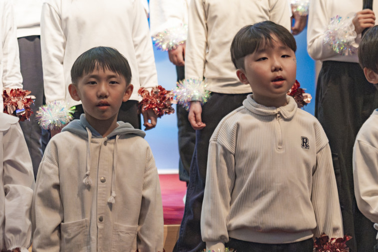 YTo1ODp7czo4OiJGaWxlTmFtZSI7czo0MDoiYzhkNzgxMTctNjljOC00ZDc0LWFjMmQtMTE5Njc1MjQ5OGUxLmpwZyI7czoxMjoiRmlsZURhdGVUaW1lIjtpOjE3NjY0NjQxODc7czo4OiJGaWxlU2l6ZSI7aTo3MTI3OTY7czo4OiJGaWxlVHlwZSI7aToyO3M6ODoiTWltZVR5cGUiO3M6MTA6ImltYWdlL2pwZWciO3M6MTM6IlNlY3Rpb25zRm91bmQiO3M6MzA6IkFOWV9UQUcsIElGRDAsIFRIVU1CTkFJTCwgRVhJRiI7czo4OiJDT01QVVRFRCI7YTo5OntzOjQ6Imh0bWwiO3M6MjU6IndpZHRoPSIxMTUyIiBoZWlnaHQ9Ijc2OCIiO3M6NjoiSGVpZ2h0IjtpOjc2ODtzOjU6IldpZHRoIjtpOjExNTI7czo3OiJJc0NvbG9yIjtpOjE7czoxNzoiQnl0ZU9yZGVyTW90b3JvbGEiO2k6MDtzOjE1OiJBcGVydHVyZUZOdW1iZXIiO3M6NToiZi80LjAiO3M6OToiQ29weXJpZ2h0IjtzOjQ6IllBQkMiO3M6MTg6IlRodW1ibmFpbC5GaWxlVHlwZSI7aToyO3M6MTg6IlRodW1ibmFpbC5NaW1lVHlwZSI7czoxMDoiaW1hZ2UvanBlZyI7fXM6NDoiTWFrZSI7czo0OiJTT05ZIjtzOjU6Ik1vZGVsIjtzOjg6IklMQ0UtN000IjtzOjExOiJYUmVzb2x1dGlvbiI7czo1OiIyNDAvMSI7czoxMToiWVJlc29sdXRpb24iO3M6NToiMjQwLzEiO3M6MTQ6IlJlc29sdXRpb25Vbml0IjtpOjI7czo4OiJTb2Z0d2FyZSI7czo1MDoiQWRvYmUgUGhvdG9zaG9wIExpZ2h0cm9vbSBDbGFzc2ljIDE1LjEgKE1hY2ludG9zaCkiO3M6ODoiRGF0ZVRpbWUiO3M6MTk6IjIwMjU6MTI6MjMgMTI6MDE6MzgiO3M6NjoiQXJ0aXN0IjtzOjc6IllBQkNfU0ciO3M6OToiQ29weXJpZ2h0IjtzOjQ6IllBQkMiO3M6MTY6IkV4aWZfSUZEX1BvaW50ZXIiO2k6MjUyO3M6OToiVEhVTUJOQUlMIjthOjY6e3M6MTE6IkNvbXByZXNzaW9uIjtpOjY7czoxMToiWFJlc29sdXRpb24iO3M6NDoiNzIvMSI7czoxMToiWVJlc29sdXRpb24iO3M6NDoiNzIvMSI7czoxNDoiUmVzb2x1dGlvblVuaXQiO2k6MjtzOjIxOiJKUEVHSW50ZXJjaGFuZ2VGb3JtYXQiO2k6MTAzODtzOjI3OiJKUEVHSW50ZXJjaGFuZ2VGb3JtYXRMZW5ndGgiO2k6MTcyMjA7fXM6MTI6IkV4cG9zdXJlVGltZSI7czo1OiIxLzE2MCI7czo3OiJGTnVtYmVyIjtzOjM6IjQvMSI7czoxNToiRXhwb3N1cmVQcm9ncmFtIjtpOjE7czoxNToiSVNPU3BlZWRSYXRpbmdzIjtpOjMyMDA7czoxOToiVW5kZWZpbmVkVGFnOjB4ODgzMCI7aToyO3M6MTk6IlVuZGVmaW5lZFRhZzoweDg4MzIiO2k6MzIwMDtzOjExOiJFeGlmVmVyc2lvbiI7czo0OiIwMjMyIjtzOjE2OiJEYXRlVGltZU9yaWdpbmFsIjtzOjE5OiIyMDI1OjEyOjIxIDEzOjUwOjI5IjtzOjE3OiJEYXRlVGltZURpZ2l0aXplZCI7czoxOToiMjAyNToxMjoyMSAxMzo1MDoyOSI7czoxOToiVW5kZWZpbmVkVGFnOjB4OTAxMCI7czo2OiIrMDk6MDAiO3M6MTk6IlVuZGVmaW5lZFRhZzoweDkwMTEiO3M6NjoiKzA5OjAwIjtzOjE5OiJVbmRlZmluZWRUYWc6MHg5MDEyIjtzOjY6IiswOTowMCI7czoxNzoiU2h1dHRlclNwZWVkVmFsdWUiO3M6MTU6IjczMjE5MjgvMTAwMDAwMCI7czoxMzoiQXBlcnR1cmVWYWx1ZSI7czozOiI0LzEiO3M6MTU6IkJyaWdodG5lc3NWYWx1ZSI7czo5OiItNTE2LzI1NjAiO3M6MTc6IkV4cG9zdXJlQmlhc1ZhbHVlIjtzOjQ6IjAvMTAiO3M6MTY6Ik1heEFwZXJ0dXJlVmFsdWUiO3M6ODoiMTAyNC8yNTYiO3M6MTI6Ik1ldGVyaW5nTW9kZSI7aTo1O3M6MTE6IkxpZ2h0U291cmNlIjtpOjA7czo1OiJGbGFzaCI7aToxNjtzOjExOiJGb2NhbExlbmd0aCI7czo2OiI3NjAvMTAiO3M6MTg6IlN1YlNlY1RpbWVPcmlnaW5hbCI7czozOiI3NTgiO3M6MTk6IlN1YlNlY1RpbWVEaWdpdGl6ZWQiO3M6MzoiNzU4IjtzOjEwOiJDb2xvclNwYWNlIjtpOjY1NTM1O3M6MjE6IkZvY2FsUGxhbmVYUmVzb2x1dGlvbiI7czoxNDoiNjQ0NDkzMzkvMzI3NjgiO3M6MjE6IkZvY2FsUGxhbmVZUmVzb2x1dGlvbiI7czoxNDoiNjQ0NDkzMzkvMzI3NjgiO3M6MjQ6IkZvY2FsUGxhbmVSZXNvbHV0aW9uVW5pdCI7aTozO3M6MTA6IkZpbGVTb3VyY2UiO3M6MToiAyI7czo5OiJTY2VuZVR5cGUiO3M6MToiASI7czoxNDoiQ3VzdG9tUmVuZGVyZWQiO2k6MDtzOjEyOiJFeHBvc3VyZU1vZGUiO2k6MTtzOjEyOiJXaGl0ZUJhbGFuY2UiO2k6MDtzOjE2OiJEaWdpdGFsWm9vbVJhdGlvIjtzOjU6IjE2LzE2IjtzOjIxOiJGb2NhbExlbmd0aEluMzVtbUZpbG0iO2k6MTE0O3M6MTY6IlNjZW5lQ2FwdHVyZVR5cGUiO2k6MDtzOjg6IkNvbnRyYXN0IjtpOjA7czoxMDoiU2F0dXJhdGlvbiI7aTowO3M6OToiU2hhcnBuZXNzIjtpOjA7czoxOToiVW5kZWZpbmVkVGFnOjB4QTQzMiI7YTo0OntpOjA7czo2OiI3MDAvMTAiO2k6MTtzOjc6IjIwMDAvMTAiO2k6MjtzOjU6IjQwLzEwIjtpOjM7czo1OiI0MC8xMCI7fXM6MTk6IlVuZGVmaW5lZFRhZzoweEE0MzQiO3M6MjA6IkZFIDcwLTIwMG1tIEY0IEcgT1NTIjt9