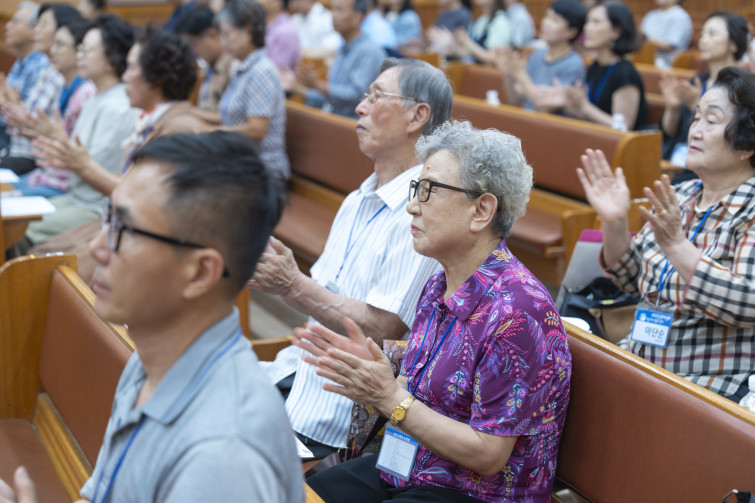 YTo1ODp7czo4OiJGaWxlTmFtZSI7czo0MDoiY2E5OTU1YTItMDJmYi00ZWY3LTkxM2MtNzFmOWUzNWFjMTYzLmpwZyI7czoxMjoiRmlsZURhdGVUaW1lIjtpOjE3NTY1NDkyMzE7czo4OiJGaWxlU2l6ZSI7aToxMzM5MjE3O3M6ODoiRmlsZVR5cGUiO2k6MjtzOjg6Ik1pbWVUeXBlIjtzOjEwOiJpbWFnZS9qcGVnIjtzOjEzOiJTZWN0aW9uc0ZvdW5kIjtzOjMwOiJBTllfVEFHLCBJRkQwLCBUSFVNQk5BSUwsIEVYSUYiO3M6ODoiQ09NUFVURUQiO2E6OTp7czo0OiJodG1sIjtzOjI2OiJ3aWR0aD0iMTczMyIgaGVpZ2h0PSIxMTU1IiI7czo2OiJIZWlnaHQiO2k6MTE1NTtzOjU6IldpZHRoIjtpOjE3MzM7czo3OiJJc0NvbG9yIjtpOjE7czoxNzoiQnl0ZU9yZGVyTW90b3JvbGEiO2k6MDtzOjE1OiJBcGVydHVyZUZOdW1iZXIiO3M6NToiZi8yLjgiO3M6OToiQ29weXJpZ2h0IjtzOjQ6IllBQkMiO3M6MTg6IlRodW1ibmFpbC5GaWxlVHlwZSI7aToyO3M6MTg6IlRodW1ibmFpbC5NaW1lVHlwZSI7czoxMDoiaW1hZ2UvanBlZyI7fXM6NDoiTWFrZSI7czo0OiJTT05ZIjtzOjU6Ik1vZGVsIjtzOjg6IklMQ0UtN000IjtzOjExOiJYUmVzb2x1dGlvbiI7czo1OiIyNDAvMSI7czoxMToiWVJlc29sdXRpb24iO3M6NToiMjQwLzEiO3M6MTQ6IlJlc29sdXRpb25Vbml0IjtpOjI7czo4OiJTb2Z0d2FyZSI7czo1MjoiQWRvYmUgUGhvdG9zaG9wIExpZ2h0cm9vbSBDbGFzc2ljIDE0LjUuMSAoTWFjaW50b3NoKSI7czo4OiJEYXRlVGltZSI7czoxOToiMjAyNTowODozMCAxOToxNTo1NSI7czo2OiJBcnRpc3QiO3M6NzoiWUFCQ19TRyI7czo5OiJDb3B5cmlnaHQiO3M6NDoiWUFCQyI7czoxNjoiRXhpZl9JRkRfUG9pbnRlciI7aToyNTQ7czo5OiJUSFVNQk5BSUwiO2E6Njp7czoxMToiQ29tcHJlc3Npb24iO2k6NjtzOjExOiJYUmVzb2x1dGlvbiI7czo0OiI3Mi8xIjtzOjExOiJZUmVzb2x1dGlvbiI7czo0OiI3Mi8xIjtzOjE0OiJSZXNvbHV0aW9uVW5pdCI7aToyO3M6MjE6IkpQRUdJbnRlcmNoYW5nZUZvcm1hdCI7aToxMDQwO3M6Mjc6IkpQRUdJbnRlcmNoYW5nZUZvcm1hdExlbmd0aCI7aToyMDE0Nzt9czoxMjoiRXhwb3N1cmVUaW1lIjtzOjQ6IjEvNjAiO3M6NzoiRk51bWJlciI7czo1OiIyOC8xMCI7czoxNToiRXhwb3N1cmVQcm9ncmFtIjtpOjE7czoxNToiSVNPU3BlZWRSYXRpbmdzIjtpOjEwMDtzOjE5OiJVbmRlZmluZWRUYWc6MHg4ODMwIjtpOjI7czoxOToiVW5kZWZpbmVkVGFnOjB4ODgzMiI7aToxMDA7czoxMToiRXhpZlZlcnNpb24iO3M6NDoiMDIzMiI7czoxNjoiRGF0ZVRpbWVPcmlnaW5hbCI7czoxOToiMjAyNTowODozMCAxMzo1OTozMyI7czoxNzoiRGF0ZVRpbWVEaWdpdGl6ZWQiO3M6MTk6IjIwMjU6MDg6MzAgMTM6NTk6MzMiO3M6MTk6IlVuZGVmaW5lZFRhZzoweDkwMTAiO3M6NjoiKzA5OjAwIjtzOjE5OiJVbmRlZmluZWRUYWc6MHg5MDExIjtzOjY6IiswOTowMCI7czoxOToiVW5kZWZpbmVkVGFnOjB4OTAxMiI7czo2OiIrMDk6MDAiO3M6MTc6IlNodXR0ZXJTcGVlZFZhbHVlIjtzOjE1OiI1OTA2ODkxLzEwMDAwMDAiO3M6MTM6IkFwZXJ0dXJlVmFsdWUiO3M6MTU6IjI5NzA4NTQvMTAwMDAwMCI7czoxNToiQnJpZ2h0bmVzc1ZhbHVlIjtzOjk6IjQ4NDQvMjU2MCI7czoxNzoiRXhwb3N1cmVCaWFzVmFsdWUiO3M6NDoiMC8xMCI7czoxNjoiTWF4QXBlcnR1cmVWYWx1ZSI7czo3OiI3NjAvMjU2IjtzOjEyOiJNZXRlcmluZ01vZGUiO2k6NTtzOjExOiJMaWdodFNvdXJjZSI7aTowO3M6NToiRmxhc2giO2k6MTY7czoxMToiRm9jYWxMZW5ndGgiO3M6NjoiNzAwLzEwIjtzOjE4OiJTdWJTZWNUaW1lT3JpZ2luYWwiO3M6MzoiNDMwIjtzOjE5OiJTdWJTZWNUaW1lRGlnaXRpemVkIjtzOjM6IjQzMCI7czoxMDoiQ29sb3JTcGFjZSI7aTo2NTUzNTtzOjIxOiJGb2NhbFBsYW5lWFJlc29sdXRpb24iO3M6MTQ6IjY0NDQ5MzM5LzMyNzY4IjtzOjIxOiJGb2NhbFBsYW5lWVJlc29sdXRpb24iO3M6MTQ6IjY0NDQ5MzM5LzMyNzY4IjtzOjI0OiJGb2NhbFBsYW5lUmVzb2x1dGlvblVuaXQiO2k6MztzOjEwOiJGaWxlU291cmNlIjtzOjE6IgMiO3M6OToiU2NlbmVUeXBlIjtzOjE6IgEiO3M6MTQ6IkN1c3RvbVJlbmRlcmVkIjtpOjA7czoxMjoiRXhwb3N1cmVNb2RlIjtpOjE7czoxMjoiV2hpdGVCYWxhbmNlIjtpOjE7czoxNjoiRGlnaXRhbFpvb21SYXRpbyI7czo1OiIxNi8xNiI7czoyMToiRm9jYWxMZW5ndGhJbjM1bW1GaWxtIjtpOjcwO3M6MTY6IlNjZW5lQ2FwdHVyZVR5cGUiO2k6MDtzOjg6IkNvbnRyYXN0IjtpOjA7czoxMDoiU2F0dXJhdGlvbiI7aTowO3M6OToiU2hhcnBuZXNzIjtpOjA7czoxOToiVW5kZWZpbmVkVGFnOjB4QTQzMiI7YTo0OntpOjA7czo2OiIyNDAvMTAiO2k6MTtzOjY6IjcwMC8xMCI7aToyO3M6NToiMjgvMTAiO2k6MztzOjU6IjI4LzEwIjt9czoxOToiVW5kZWZpbmVkVGFnOjB4QTQzNCI7czoyMToiRkUgMjQtNzBtbSBGMi44IEdNIElJIjt9