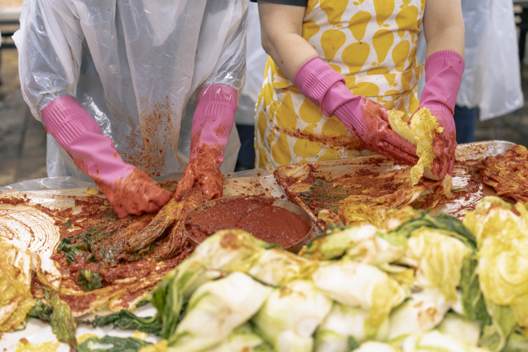 YTo1ODp7czo4OiJGaWxlTmFtZSI7czo0MDoiY2Q3NzVkZGQtZTU3NC00M2YxLThhYzEtNzkyYjJmNjllMDMwLmpwZyI7czoxMjoiRmlsZURhdGVUaW1lIjtpOjE3NjQ4MzQ2MjA7czo4OiJGaWxlU2l6ZSI7aToxNTE2MTcxO3M6ODoiRmlsZVR5cGUiO2k6MjtzOjg6Ik1pbWVUeXBlIjtzOjEwOiJpbWFnZS9qcGVnIjtzOjEzOiJTZWN0aW9uc0ZvdW5kIjtzOjMwOiJBTllfVEFHLCBJRkQwLCBUSFVNQk5BSUwsIEVYSUYiO3M6ODoiQ09NUFVURUQiO2E6OTp7czo0OiJodG1sIjtzOjI2OiJ3aWR0aD0iMTcxNCIgaGVpZ2h0PSIxMTQzIiI7czo2OiJIZWlnaHQiO2k6MTE0MztzOjU6IldpZHRoIjtpOjE3MTQ7czo3OiJJc0NvbG9yIjtpOjE7czoxNzoiQnl0ZU9yZGVyTW90b3JvbGEiO2k6MDtzOjE1OiJBcGVydHVyZUZOdW1iZXIiO3M6NToiZi8zLjIiO3M6OToiQ29weXJpZ2h0IjtzOjQ6IllBQkMiO3M6MTg6IlRodW1ibmFpbC5GaWxlVHlwZSI7aToyO3M6MTg6IlRodW1ibmFpbC5NaW1lVHlwZSI7czoxMDoiaW1hZ2UvanBlZyI7fXM6NDoiTWFrZSI7czo0OiJTT05ZIjtzOjU6Ik1vZGVsIjtzOjg6IklMQ0UtN000IjtzOjExOiJYUmVzb2x1dGlvbiI7czo1OiIyNDAvMSI7czoxMToiWVJlc29sdXRpb24iO3M6NToiMjQwLzEiO3M6MTQ6IlJlc29sdXRpb25Vbml0IjtpOjI7czo4OiJTb2Z0d2FyZSI7czo1MjoiQWRvYmUgUGhvdG9zaG9wIExpZ2h0cm9vbSBDbGFzc2ljIDE1LjAuMSAoTWFjaW50b3NoKSI7czo4OiJEYXRlVGltZSI7czoxOToiMjAyNToxMjowNCAxNTo0Njo1MyI7czo2OiJBcnRpc3QiO3M6NzoiWUFCQ19TRyI7czo5OiJDb3B5cmlnaHQiO3M6NDoiWUFCQyI7czoxNjoiRXhpZl9JRkRfUG9pbnRlciI7aToyNTQ7czo5OiJUSFVNQk5BSUwiO2E6Njp7czoxMToiQ29tcHJlc3Npb24iO2k6NjtzOjExOiJYUmVzb2x1dGlvbiI7czo0OiI3Mi8xIjtzOjExOiJZUmVzb2x1dGlvbiI7czo0OiI3Mi8xIjtzOjE0OiJSZXNvbHV0aW9uVW5pdCI7aToyO3M6MjE6IkpQRUdJbnRlcmNoYW5nZUZvcm1hdCI7aToxMDQwO3M6Mjc6IkpQRUdJbnRlcmNoYW5nZUZvcm1hdExlbmd0aCI7aToxOTgyMjt9czoxMjoiRXhwb3N1cmVUaW1lIjtzOjU6IjEvMTAwIjtzOjc6IkZOdW1iZXIiO3M6NToiMzIvMTAiO3M6MTU6IkV4cG9zdXJlUHJvZ3JhbSI7aToxO3M6MTU6IklTT1NwZWVkUmF0aW5ncyI7aToxNjA7czoxOToiVW5kZWZpbmVkVGFnOjB4ODgzMCI7aToyO3M6MTk6IlVuZGVmaW5lZFRhZzoweDg4MzIiO2k6MTYwO3M6MTE6IkV4aWZWZXJzaW9uIjtzOjQ6IjAyMzIiO3M6MTY6IkRhdGVUaW1lT3JpZ2luYWwiO3M6MTk6IjIwMjU6MTI6MDQgMTA6MTU6NDMiO3M6MTc6IkRhdGVUaW1lRGlnaXRpemVkIjtzOjE5OiIyMDI1OjEyOjA0IDEwOjE1OjQzIjtzOjE5OiJVbmRlZmluZWRUYWc6MHg5MDEwIjtzOjY6IiswOTowMCI7czoxOToiVW5kZWZpbmVkVGFnOjB4OTAxMSI7czo2OiIrMDk6MDAiO3M6MTk6IlVuZGVmaW5lZFRhZzoweDkwMTIiO3M6NjoiKzA5OjAwIjtzOjE3OiJTaHV0dGVyU3BlZWRWYWx1ZSI7czoxNToiNjY0Mzg1Ni8xMDAwMDAwIjtzOjEzOiJBcGVydHVyZVZhbHVlIjtzOjE1OiIzMzU2MTQ0LzEwMDAwMDAiO3M6MTU6IkJyaWdodG5lc3NWYWx1ZSI7czo5OiI4MjA0LzI1NjAiO3M6MTc6IkV4cG9zdXJlQmlhc1ZhbHVlIjtzOjQ6IjAvMTAiO3M6MTY6Ik1heEFwZXJ0dXJlVmFsdWUiO3M6NzoiNzYwLzI1NiI7czoxMjoiTWV0ZXJpbmdNb2RlIjtpOjU7czoxMToiTGlnaHRTb3VyY2UiO2k6MDtzOjU6IkZsYXNoIjtpOjEzO3M6MTE6IkZvY2FsTGVuZ3RoIjtzOjY6IjU2MC8xMCI7czoxODoiU3ViU2VjVGltZU9yaWdpbmFsIjtzOjM6IjIzMyI7czoxOToiU3ViU2VjVGltZURpZ2l0aXplZCI7czozOiIyMzMiO3M6MTA6IkNvbG9yU3BhY2UiO2k6NjU1MzU7czoyMToiRm9jYWxQbGFuZVhSZXNvbHV0aW9uIjtzOjE0OiI2NDQ0OTMzOS8zMjc2OCI7czoyMToiRm9jYWxQbGFuZVlSZXNvbHV0aW9uIjtzOjE0OiI2NDQ0OTMzOS8zMjc2OCI7czoyNDoiRm9jYWxQbGFuZVJlc29sdXRpb25Vbml0IjtpOjM7czoxMDoiRmlsZVNvdXJjZSI7czoxOiIDIjtzOjk6IlNjZW5lVHlwZSI7czoxOiIBIjtzOjE0OiJDdXN0b21SZW5kZXJlZCI7aTowO3M6MTI6IkV4cG9zdXJlTW9kZSI7aToxO3M6MTI6IldoaXRlQmFsYW5jZSI7aToxO3M6MTY6IkRpZ2l0YWxab29tUmF0aW8iO3M6NToiMTYvMTYiO3M6MjE6IkZvY2FsTGVuZ3RoSW4zNW1tRmlsbSI7aTo1NjtzOjE2OiJTY2VuZUNhcHR1cmVUeXBlIjtpOjA7czo4OiJDb250cmFzdCI7aTowO3M6MTA6IlNhdHVyYXRpb24iO2k6MDtzOjk6IlNoYXJwbmVzcyI7aTowO3M6MTk6IlVuZGVmaW5lZFRhZzoweEE0MzIiO2E6NDp7aTowO3M6NjoiMjQwLzEwIjtpOjE7czo2OiI3MDAvMTAiO2k6MjtzOjU6IjI4LzEwIjtpOjM7czo1OiIyOC8xMCI7fXM6MTk6IlVuZGVmaW5lZFRhZzoweEE0MzQiO3M6MjE6IkZFIDI0LTcwbW0gRjIuOCBHTSBJSSI7fQ==