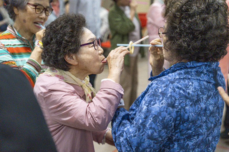 YTo1ODp7czo4OiJGaWxlTmFtZSI7czo0MDoiZDE1Mzk1YTYtNmE0NS00YmJiLWIzZWQtMDQ2ZDg4YThjNzAxLmpwZyI7czoxMjoiRmlsZURhdGVUaW1lIjtpOjE3NDg1ODU1MTY7czo4OiJGaWxlU2l6ZSI7aTozMzcyODA5O3M6ODoiRmlsZVR5cGUiO2k6MjtzOjg6Ik1pbWVUeXBlIjtzOjEwOiJpbWFnZS9qcGVnIjtzOjEzOiJTZWN0aW9uc0ZvdW5kIjtzOjMwOiJBTllfVEFHLCBJRkQwLCBUSFVNQk5BSUwsIEVYSUYiO3M6ODoiQ09NUFVURUQiO2E6OTp7czo0OiJodG1sIjtzOjI2OiJ3aWR0aD0iMTc0NSIgaGVpZ2h0PSIxMTYzIiI7czo2OiJIZWlnaHQiO2k6MTE2MztzOjU6IldpZHRoIjtpOjE3NDU7czo3OiJJc0NvbG9yIjtpOjE7czoxNzoiQnl0ZU9yZGVyTW90b3JvbGEiO2k6MDtzOjE1OiJBcGVydHVyZUZOdW1iZXIiO3M6NToiZi8yLjgiO3M6OToiQ29weXJpZ2h0IjtzOjQ6IllBQkMiO3M6MTg6IlRodW1ibmFpbC5GaWxlVHlwZSI7aToyO3M6MTg6IlRodW1ibmFpbC5NaW1lVHlwZSI7czoxMDoiaW1hZ2UvanBlZyI7fXM6NDoiTWFrZSI7czo0OiJTT05ZIjtzOjU6Ik1vZGVsIjtzOjg6IklMQ0UtN000IjtzOjExOiJYUmVzb2x1dGlvbiI7czo1OiIyNDAvMSI7czoxMToiWVJlc29sdXRpb24iO3M6NToiMjQwLzEiO3M6MTQ6IlJlc29sdXRpb25Vbml0IjtpOjI7czo4OiJTb2Z0d2FyZSI7czo1MjoiQWRvYmUgUGhvdG9zaG9wIExpZ2h0cm9vbSBDbGFzc2ljIDE0LjMuMSAoTWFjaW50b3NoKSI7czo4OiJEYXRlVGltZSI7czoxOToiMjAyNTowNTozMCAxNTowODo1NiI7czo2OiJBcnRpc3QiO3M6NzoiWUFCQ19TRyI7czo5OiJDb3B5cmlnaHQiO3M6NDoiWUFCQyI7czoxNjoiRXhpZl9JRkRfUG9pbnRlciI7aToyNTQ7czo5OiJUSFVNQk5BSUwiO2E6Njp7czoxMToiQ29tcHJlc3Npb24iO2k6NjtzOjExOiJYUmVzb2x1dGlvbiI7czo0OiI3Mi8xIjtzOjExOiJZUmVzb2x1dGlvbiI7czo0OiI3Mi8xIjtzOjE0OiJSZXNvbHV0aW9uVW5pdCI7aToyO3M6MjE6IkpQRUdJbnRlcmNoYW5nZUZvcm1hdCI7aToxMDQwO3M6Mjc6IkpQRUdJbnRlcmNoYW5nZUZvcm1hdExlbmd0aCI7aToxODYwMDt9czoxMjoiRXhwb3N1cmVUaW1lIjtzOjY6IjEvMTAwMCI7czo3OiJGTnVtYmVyIjtzOjU6IjI4LzEwIjtzOjE1OiJFeHBvc3VyZVByb2dyYW0iO2k6MTtzOjE1OiJJU09TcGVlZFJhdGluZ3MiO2k6MjAwMDtzOjE5OiJVbmRlZmluZWRUYWc6MHg4ODMwIjtpOjI7czoxOToiVW5kZWZpbmVkVGFnOjB4ODgzMiI7aToyMDAwO3M6MTE6IkV4aWZWZXJzaW9uIjtzOjQ6IjAyMzIiO3M6MTY6IkRhdGVUaW1lT3JpZ2luYWwiO3M6MTk6IjIwMjU6MDU6MzAgMTE6NTM6NTAiO3M6MTc6IkRhdGVUaW1lRGlnaXRpemVkIjtzOjE5OiIyMDI1OjA1OjMwIDExOjUzOjUwIjtzOjE5OiJVbmRlZmluZWRUYWc6MHg5MDEwIjtzOjY6IiswOTowMCI7czoxOToiVW5kZWZpbmVkVGFnOjB4OTAxMSI7czo2OiIrMDk6MDAiO3M6MTk6IlVuZGVmaW5lZFRhZzoweDkwMTIiO3M6NjoiKzA5OjAwIjtzOjE3OiJTaHV0dGVyU3BlZWRWYWx1ZSI7czoxNToiOTk2NTc4NC8xMDAwMDAwIjtzOjEzOiJBcGVydHVyZVZhbHVlIjtzOjE1OiIyOTcwODU0LzEwMDAwMDAiO3M6MTU6IkJyaWdodG5lc3NWYWx1ZSI7czo5OiIzMTM0LzI1NjAiO3M6MTc6IkV4cG9zdXJlQmlhc1ZhbHVlIjtzOjQ6IjAvMTAiO3M6MTY6Ik1heEFwZXJ0dXJlVmFsdWUiO3M6NzoiNzYwLzI1NiI7czoxMjoiTWV0ZXJpbmdNb2RlIjtpOjU7czoxMToiTGlnaHRTb3VyY2UiO2k6MDtzOjU6IkZsYXNoIjtpOjE2O3M6MTE6IkZvY2FsTGVuZ3RoIjtzOjY6IjQ4MC8xMCI7czoxODoiU3ViU2VjVGltZU9yaWdpbmFsIjtzOjM6IjA3MyI7czoxOToiU3ViU2VjVGltZURpZ2l0aXplZCI7czozOiIwNzMiO3M6MTA6IkNvbG9yU3BhY2UiO2k6NjU1MzU7czoyMToiRm9jYWxQbGFuZVhSZXNvbHV0aW9uIjtzOjE0OiI2NDQ0OTMzOS8zMjc2OCI7czoyMToiRm9jYWxQbGFuZVlSZXNvbHV0aW9uIjtzOjE0OiI2NDQ0OTMzOS8zMjc2OCI7czoyNDoiRm9jYWxQbGFuZVJlc29sdXRpb25Vbml0IjtpOjM7czoxMDoiRmlsZVNvdXJjZSI7czoxOiIDIjtzOjk6IlNjZW5lVHlwZSI7czoxOiIBIjtzOjE0OiJDdXN0b21SZW5kZXJlZCI7aTowO3M6MTI6IkV4cG9zdXJlTW9kZSI7aToxO3M6MTI6IldoaXRlQmFsYW5jZSI7aToxO3M6MTY6IkRpZ2l0YWxab29tUmF0aW8iO3M6NToiMTYvMTYiO3M6MjE6IkZvY2FsTGVuZ3RoSW4zNW1tRmlsbSI7aTo0ODtzOjE2OiJTY2VuZUNhcHR1cmVUeXBlIjtpOjA7czo4OiJDb250cmFzdCI7aTowO3M6MTA6IlNhdHVyYXRpb24iO2k6MDtzOjk6IlNoYXJwbmVzcyI7aTowO3M6MTk6IlVuZGVmaW5lZFRhZzoweEE0MzIiO2E6NDp7aTowO3M6NjoiMjQwLzEwIjtpOjE7czo2OiI3MDAvMTAiO2k6MjtzOjU6IjI4LzEwIjtpOjM7czo1OiIyOC8xMCI7fXM6MTk6IlVuZGVmaW5lZFRhZzoweEE0MzQiO3M6MjE6IkZFIDI0LTcwbW0gRjIuOCBHTSBJSSI7fQ==