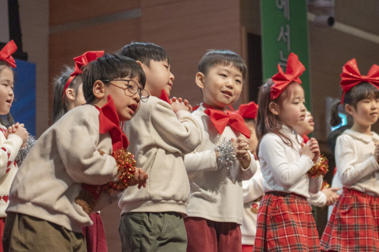 YTo1ODp7czo4OiJGaWxlTmFtZSI7czo0MDoiZDZmZmEzZGYtYjdiMS00MzQ5LWE1MzItODEwYjljNTJiNDZmLmpwZyI7czoxMjoiRmlsZURhdGVUaW1lIjtpOjE3NjY0NjQxODY7czo4OiJGaWxlU2l6ZSI7aTo3Mzc3MzE7czo4OiJGaWxlVHlwZSI7aToyO3M6ODoiTWltZVR5cGUiO3M6MTA6ImltYWdlL2pwZWciO3M6MTM6IlNlY3Rpb25zRm91bmQiO3M6MzA6IkFOWV9UQUcsIElGRDAsIFRIVU1CTkFJTCwgRVhJRiI7czo4OiJDT01QVVRFRCI7YTo5OntzOjQ6Imh0bWwiO3M6MjU6IndpZHRoPSIxMTUyIiBoZWlnaHQ9Ijc2OCIiO3M6NjoiSGVpZ2h0IjtpOjc2ODtzOjU6IldpZHRoIjtpOjExNTI7czo3OiJJc0NvbG9yIjtpOjE7czoxNzoiQnl0ZU9yZGVyTW90b3JvbGEiO2k6MDtzOjE1OiJBcGVydHVyZUZOdW1iZXIiO3M6NToiZi80LjAiO3M6OToiQ29weXJpZ2h0IjtzOjQ6IllBQkMiO3M6MTg6IlRodW1ibmFpbC5GaWxlVHlwZSI7aToyO3M6MTg6IlRodW1ibmFpbC5NaW1lVHlwZSI7czoxMDoiaW1hZ2UvanBlZyI7fXM6NDoiTWFrZSI7czo0OiJTT05ZIjtzOjU6Ik1vZGVsIjtzOjg6IklMQ0UtN000IjtzOjExOiJYUmVzb2x1dGlvbiI7czo1OiIyNDAvMSI7czoxMToiWVJlc29sdXRpb24iO3M6NToiMjQwLzEiO3M6MTQ6IlJlc29sdXRpb25Vbml0IjtpOjI7czo4OiJTb2Z0d2FyZSI7czo1MDoiQWRvYmUgUGhvdG9zaG9wIExpZ2h0cm9vbSBDbGFzc2ljIDE1LjEgKE1hY2ludG9zaCkiO3M6ODoiRGF0ZVRpbWUiO3M6MTk6IjIwMjU6MTI6MjMgMTI6MDE6MjciO3M6NjoiQXJ0aXN0IjtzOjc6IllBQkNfU0ciO3M6OToiQ29weXJpZ2h0IjtzOjQ6IllBQkMiO3M6MTY6IkV4aWZfSUZEX1BvaW50ZXIiO2k6MjUyO3M6OToiVEhVTUJOQUlMIjthOjY6e3M6MTE6IkNvbXByZXNzaW9uIjtpOjY7czoxMToiWFJlc29sdXRpb24iO3M6NDoiNzIvMSI7czoxMToiWVJlc29sdXRpb24iO3M6NDoiNzIvMSI7czoxNDoiUmVzb2x1dGlvblVuaXQiO2k6MjtzOjIxOiJKUEVHSW50ZXJjaGFuZ2VGb3JtYXQiO2k6MTAzODtzOjI3OiJKUEVHSW50ZXJjaGFuZ2VGb3JtYXRMZW5ndGgiO2k6MTgyNDQ7fXM6MTI6IkV4cG9zdXJlVGltZSI7czo1OiIxLzE2MCI7czo3OiJGTnVtYmVyIjtzOjM6IjQvMSI7czoxNToiRXhwb3N1cmVQcm9ncmFtIjtpOjE7czoxNToiSVNPU3BlZWRSYXRpbmdzIjtpOjUwMDtzOjE5OiJVbmRlZmluZWRUYWc6MHg4ODMwIjtpOjI7czoxOToiVW5kZWZpbmVkVGFnOjB4ODgzMiI7aTo1MDA7czoxMToiRXhpZlZlcnNpb24iO3M6NDoiMDIzMiI7czoxNjoiRGF0ZVRpbWVPcmlnaW5hbCI7czoxOToiMjAyNToxMjoyMSAxMzo0MzoxNiI7czoxNzoiRGF0ZVRpbWVEaWdpdGl6ZWQiO3M6MTk6IjIwMjU6MTI6MjEgMTM6NDM6MTYiO3M6MTk6IlVuZGVmaW5lZFRhZzoweDkwMTAiO3M6NjoiKzA5OjAwIjtzOjE5OiJVbmRlZmluZWRUYWc6MHg5MDExIjtzOjY6IiswOTowMCI7czoxOToiVW5kZWZpbmVkVGFnOjB4OTAxMiI7czo2OiIrMDk6MDAiO3M6MTc6IlNodXR0ZXJTcGVlZFZhbHVlIjtzOjE1OiI3MzIxOTI4LzEwMDAwMDAiO3M6MTM6IkFwZXJ0dXJlVmFsdWUiO3M6MzoiNC8xIjtzOjE1OiJCcmlnaHRuZXNzVmFsdWUiO3M6OToiLTc4Ni8yNTYwIjtzOjE3OiJFeHBvc3VyZUJpYXNWYWx1ZSI7czo0OiIwLzEwIjtzOjE2OiJNYXhBcGVydHVyZVZhbHVlIjtzOjg6IjEwMjQvMjU2IjtzOjEyOiJNZXRlcmluZ01vZGUiO2k6NTtzOjExOiJMaWdodFNvdXJjZSI7aTowO3M6NToiRmxhc2giO2k6MTY7czoxMToiRm9jYWxMZW5ndGgiO3M6NjoiNzAwLzEwIjtzOjE4OiJTdWJTZWNUaW1lT3JpZ2luYWwiO3M6MzoiOTYxIjtzOjE5OiJTdWJTZWNUaW1lRGlnaXRpemVkIjtzOjM6Ijk2MSI7czoxMDoiQ29sb3JTcGFjZSI7aTo2NTUzNTtzOjIxOiJGb2NhbFBsYW5lWFJlc29sdXRpb24iO3M6MTQ6IjY0NDQ5MzM5LzMyNzY4IjtzOjIxOiJGb2NhbFBsYW5lWVJlc29sdXRpb24iO3M6MTQ6IjY0NDQ5MzM5LzMyNzY4IjtzOjI0OiJGb2NhbFBsYW5lUmVzb2x1dGlvblVuaXQiO2k6MztzOjEwOiJGaWxlU291cmNlIjtzOjE6IgMiO3M6OToiU2NlbmVUeXBlIjtzOjE6IgEiO3M6MTQ6IkN1c3RvbVJlbmRlcmVkIjtpOjA7czoxMjoiRXhwb3N1cmVNb2RlIjtpOjE7czoxMjoiV2hpdGVCYWxhbmNlIjtpOjA7czoxNjoiRGlnaXRhbFpvb21SYXRpbyI7czo1OiIxNi8xNiI7czoyMToiRm9jYWxMZW5ndGhJbjM1bW1GaWxtIjtpOjEwNTtzOjE2OiJTY2VuZUNhcHR1cmVUeXBlIjtpOjA7czo4OiJDb250cmFzdCI7aTowO3M6MTA6IlNhdHVyYXRpb24iO2k6MDtzOjk6IlNoYXJwbmVzcyI7aTowO3M6MTk6IlVuZGVmaW5lZFRhZzoweEE0MzIiO2E6NDp7aTowO3M6NjoiNzAwLzEwIjtpOjE7czo3OiIyMDAwLzEwIjtpOjI7czo1OiI0MC8xMCI7aTozO3M6NToiNDAvMTAiO31zOjE5OiJVbmRlZmluZWRUYWc6MHhBNDM0IjtzOjIwOiJGRSA3MC0yMDBtbSBGNCBHIE9TUyI7fQ==