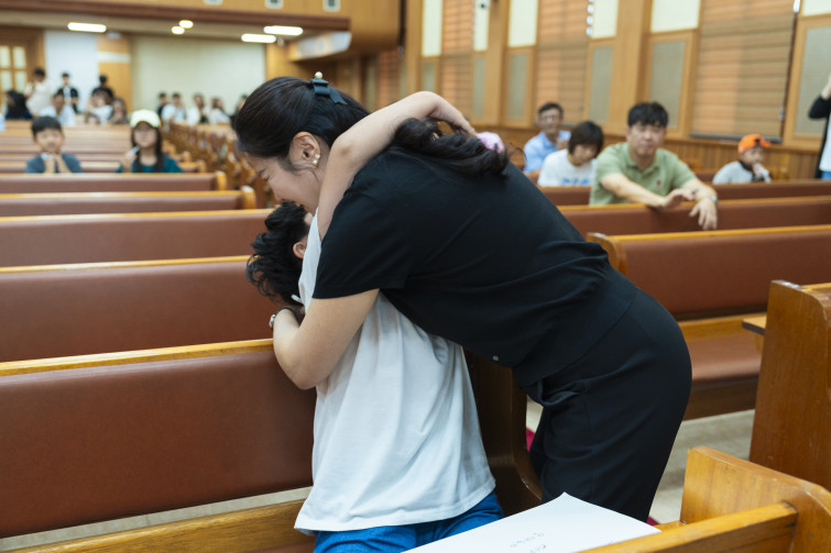 YTo1ODp7czo4OiJGaWxlTmFtZSI7czo0MDoiZDc4MWIzNDItNDAxMS00YTMyLTg5MmUtN2E4ZTAyMDg1MTQwLmpwZyI7czoxMjoiRmlsZURhdGVUaW1lIjtpOjE3NTg1OTgwNzQ7czo4OiJGaWxlU2l6ZSI7aToyNzY3OTQyO3M6ODoiRmlsZVR5cGUiO2k6MjtzOjg6Ik1pbWVUeXBlIjtzOjEwOiJpbWFnZS9qcGVnIjtzOjEzOiJTZWN0aW9uc0ZvdW5kIjtzOjMwOiJBTllfVEFHLCBJRkQwLCBUSFVNQk5BSUwsIEVYSUYiO3M6ODoiQ09NUFVURUQiO2E6OTp7czo0OiJodG1sIjtzOjI2OiJ3aWR0aD0iMjcwOCIgaGVpZ2h0PSIxODA1IiI7czo2OiJIZWlnaHQiO2k6MTgwNTtzOjU6IldpZHRoIjtpOjI3MDg7czo3OiJJc0NvbG9yIjtpOjE7czoxNzoiQnl0ZU9yZGVyTW90b3JvbGEiO2k6MDtzOjE1OiJBcGVydHVyZUZOdW1iZXIiO3M6NToiZi8yLjgiO3M6OToiQ29weXJpZ2h0IjtzOjQ6IllBQkMiO3M6MTg6IlRodW1ibmFpbC5GaWxlVHlwZSI7aToyO3M6MTg6IlRodW1ibmFpbC5NaW1lVHlwZSI7czoxMDoiaW1hZ2UvanBlZyI7fXM6NDoiTWFrZSI7czo0OiJTT05ZIjtzOjU6Ik1vZGVsIjtzOjg6IklMQ0UtN000IjtzOjExOiJYUmVzb2x1dGlvbiI7czo1OiIyNDAvMSI7czoxMToiWVJlc29sdXRpb24iO3M6NToiMjQwLzEiO3M6MTQ6IlJlc29sdXRpb25Vbml0IjtpOjI7czo4OiJTb2Z0d2FyZSI7czo1MjoiQWRvYmUgUGhvdG9zaG9wIExpZ2h0cm9vbSBDbGFzc2ljIDE0LjEuMSAoTWFjaW50b3NoKSI7czo4OiJEYXRlVGltZSI7czoxOToiMjAyNTowOToyMyAxMjoxOTowMSI7czo2OiJBcnRpc3QiO3M6NzoiWUFCQ19TRyI7czo5OiJDb3B5cmlnaHQiO3M6NDoiWUFCQyI7czoxNjoiRXhpZl9JRkRfUG9pbnRlciI7aToyNTQ7czo5OiJUSFVNQk5BSUwiO2E6Njp7czoxMToiQ29tcHJlc3Npb24iO2k6NjtzOjExOiJYUmVzb2x1dGlvbiI7czo0OiI3Mi8xIjtzOjExOiJZUmVzb2x1dGlvbiI7czo0OiI3Mi8xIjtzOjE0OiJSZXNvbHV0aW9uVW5pdCI7aToyO3M6MjE6IkpQRUdJbnRlcmNoYW5nZUZvcm1hdCI7aToxMDQwO3M6Mjc6IkpQRUdJbnRlcmNoYW5nZUZvcm1hdExlbmd0aCI7aToxNTYzNjt9czoxMjoiRXhwb3N1cmVUaW1lIjtzOjU6IjEvMjAwIjtzOjc6IkZOdW1iZXIiO3M6NToiMjgvMTAiO3M6MTU6IkV4cG9zdXJlUHJvZ3JhbSI7aToxO3M6MTU6IklTT1NwZWVkUmF0aW5ncyI7aTo2NDA7czoxOToiVW5kZWZpbmVkVGFnOjB4ODgzMCI7aToyO3M6MTk6IlVuZGVmaW5lZFRhZzoweDg4MzIiO2k6NjQwO3M6MTE6IkV4aWZWZXJzaW9uIjtzOjQ6IjAyMzIiO3M6MTY6IkRhdGVUaW1lT3JpZ2luYWwiO3M6MTk6IjIwMjU6MDk6MjEgMTQ6Mjg6MzciO3M6MTc6IkRhdGVUaW1lRGlnaXRpemVkIjtzOjE5OiIyMDI1OjA5OjIxIDE0OjI4OjM3IjtzOjE5OiJVbmRlZmluZWRUYWc6MHg5MDEwIjtzOjY6IiswOTowMCI7czoxOToiVW5kZWZpbmVkVGFnOjB4OTAxMSI7czo2OiIrMDk6MDAiO3M6MTk6IlVuZGVmaW5lZFRhZzoweDkwMTIiO3M6NjoiKzA5OjAwIjtzOjE3OiJTaHV0dGVyU3BlZWRWYWx1ZSI7czoxNToiNzY0Mzg1Ni8xMDAwMDAwIjtzOjEzOiJBcGVydHVyZVZhbHVlIjtzOjE1OiIyOTcwODU0LzEwMDAwMDAiO3M6MTU6IkJyaWdodG5lc3NWYWx1ZSI7czo5OiI0NTU0LzI1NjAiO3M6MTc6IkV4cG9zdXJlQmlhc1ZhbHVlIjtzOjQ6IjAvMTAiO3M6MTY6Ik1heEFwZXJ0dXJlVmFsdWUiO3M6NzoiNzYwLzI1NiI7czoxMjoiTWV0ZXJpbmdNb2RlIjtpOjU7czoxMToiTGlnaHRTb3VyY2UiO2k6MjU1O3M6NToiRmxhc2giO2k6MTM7czoxMToiRm9jYWxMZW5ndGgiO3M6NjoiMzMwLzEwIjtzOjE4OiJTdWJTZWNUaW1lT3JpZ2luYWwiO3M6MzoiMDUyIjtzOjE5OiJTdWJTZWNUaW1lRGlnaXRpemVkIjtzOjM6IjA1MiI7czoxMDoiQ29sb3JTcGFjZSI7aTo2NTUzNTtzOjIxOiJGb2NhbFBsYW5lWFJlc29sdXRpb24iO3M6MTQ6IjY0NDQ5MzM5LzMyNzY4IjtzOjIxOiJGb2NhbFBsYW5lWVJlc29sdXRpb24iO3M6MTQ6IjY0NDQ5MzM5LzMyNzY4IjtzOjI0OiJGb2NhbFBsYW5lUmVzb2x1dGlvblVuaXQiO2k6MztzOjEwOiJGaWxlU291cmNlIjtzOjE6IgMiO3M6OToiU2NlbmVUeXBlIjtzOjE6IgEiO3M6MTQ6IkN1c3RvbVJlbmRlcmVkIjtpOjA7czoxMjoiRXhwb3N1cmVNb2RlIjtpOjE7czoxMjoiV2hpdGVCYWxhbmNlIjtpOjE7czoxNjoiRGlnaXRhbFpvb21SYXRpbyI7czo1OiIxNi8xNiI7czoyMToiRm9jYWxMZW5ndGhJbjM1bW1GaWxtIjtpOjMzO3M6MTY6IlNjZW5lQ2FwdHVyZVR5cGUiO2k6MDtzOjg6IkNvbnRyYXN0IjtpOjA7czoxMDoiU2F0dXJhdGlvbiI7aTowO3M6OToiU2hhcnBuZXNzIjtpOjA7czoxOToiVW5kZWZpbmVkVGFnOjB4QTQzMiI7YTo0OntpOjA7czo2OiIyNDAvMTAiO2k6MTtzOjY6IjcwMC8xMCI7aToyO3M6NToiMjgvMTAiO2k6MztzOjU6IjI4LzEwIjt9czoxOToiVW5kZWZpbmVkVGFnOjB4QTQzNCI7czoyMToiRkUgMjQtNzBtbSBGMi44IEdNIElJIjt9