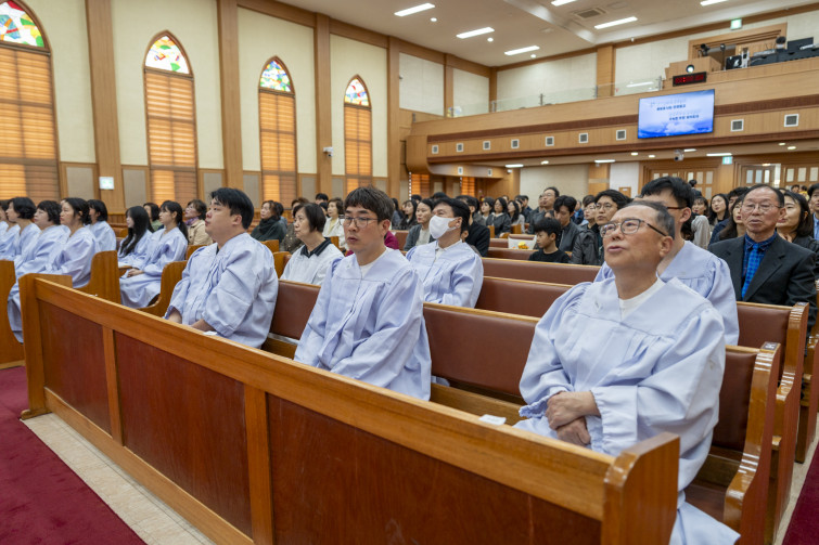 YTo1ODp7czo4OiJGaWxlTmFtZSI7czo0MDoiZDdlMTUyMDAtNTQxMy00MDIzLWFlZjgtNjQyMGQ1ZGEzMWZlLmpwZyI7czoxMjoiRmlsZURhdGVUaW1lIjtpOjE3NzUzNjgxNDA7czo4OiJGaWxlU2l6ZSI7aToyNjU1OTkxO3M6ODoiRmlsZVR5cGUiO2k6MjtzOjg6Ik1pbWVUeXBlIjtzOjEwOiJpbWFnZS9qcGVnIjtzOjEzOiJTZWN0aW9uc0ZvdW5kIjtzOjMwOiJBTllfVEFHLCBJRkQwLCBUSFVNQk5BSUwsIEVYSUYiO3M6ODoiQ09NUFVURUQiO2E6OTp7czo0OiJodG1sIjtzOjI2OiJ3aWR0aD0iMjQ1MyIgaGVpZ2h0PSIxNjM1IiI7czo2OiJIZWlnaHQiO2k6MTYzNTtzOjU6IldpZHRoIjtpOjI0NTM7czo3OiJJc0NvbG9yIjtpOjE7czoxNzoiQnl0ZU9yZGVyTW90b3JvbGEiO2k6MDtzOjE1OiJBcGVydHVyZUZOdW1iZXIiO3M6NToiZi8yLjgiO3M6OToiQ29weXJpZ2h0IjtzOjQ6IllBQkMiO3M6MTg6IlRodW1ibmFpbC5GaWxlVHlwZSI7aToyO3M6MTg6IlRodW1ibmFpbC5NaW1lVHlwZSI7czoxMDoiaW1hZ2UvanBlZyI7fXM6NDoiTWFrZSI7czo0OiJTT05ZIjtzOjU6Ik1vZGVsIjtzOjg6IklMQ0UtN000IjtzOjExOiJYUmVzb2x1dGlvbiI7czo1OiIyNDAvMSI7czoxMToiWVJlc29sdXRpb24iO3M6NToiMjQwLzEiO3M6MTQ6IlJlc29sdXRpb25Vbml0IjtpOjI7czo4OiJTb2Z0d2FyZSI7czo1MDoiQWRvYmUgUGhvdG9zaG9wIExpZ2h0cm9vbSBDbGFzc2ljIDE1LjIgKE1hY2ludG9zaCkiO3M6ODoiRGF0ZVRpbWUiO3M6MTk6IjIwMjY6MDQ6MDUgMTQ6MzA6NTQiO3M6NjoiQXJ0aXN0IjtzOjc6IllBQkNfU0ciO3M6OToiQ29weXJpZ2h0IjtzOjQ6IllBQkMiO3M6MTY6IkV4aWZfSUZEX1BvaW50ZXIiO2k6MjUyO3M6OToiVEhVTUJOQUlMIjthOjY6e3M6MTE6IkNvbXByZXNzaW9uIjtpOjY7czoxMToiWFJlc29sdXRpb24iO3M6NDoiNzIvMSI7czoxMToiWVJlc29sdXRpb24iO3M6NDoiNzIvMSI7czoxNDoiUmVzb2x1dGlvblVuaXQiO2k6MjtzOjIxOiJKUEVHSW50ZXJjaGFuZ2VGb3JtYXQiO2k6MTAzODtzOjI3OiJKUEVHSW50ZXJjaGFuZ2VGb3JtYXRMZW5ndGgiO2k6MTk5Mzc7fXM6MTI6IkV4cG9zdXJlVGltZSI7czo1OiIxLzEyNSI7czo3OiJGTnVtYmVyIjtzOjU6IjI4LzEwIjtzOjE1OiJFeHBvc3VyZVByb2dyYW0iO2k6MTtzOjE1OiJJU09TcGVlZFJhdGluZ3MiO2k6MjAwO3M6MTk6IlVuZGVmaW5lZFRhZzoweDg4MzAiO2k6MjtzOjE5OiJVbmRlZmluZWRUYWc6MHg4ODMyIjtpOjIwMDtzOjExOiJFeGlmVmVyc2lvbiI7czo0OiIwMjMyIjtzOjE2OiJEYXRlVGltZU9yaWdpbmFsIjtzOjE5OiIyMDI2OjA0OjA0IDE0OjAwOjMyIjtzOjE3OiJEYXRlVGltZURpZ2l0aXplZCI7czoxOToiMjAyNjowNDowNCAxNDowMDozMiI7czoxOToiVW5kZWZpbmVkVGFnOjB4OTAxMCI7czo2OiIrMDk6MDAiO3M6MTk6IlVuZGVmaW5lZFRhZzoweDkwMTEiO3M6NjoiKzA5OjAwIjtzOjE5OiJVbmRlZmluZWRUYWc6MHg5MDEyIjtzOjY6IiswOTowMCI7czoxNzoiU2h1dHRlclNwZWVkVmFsdWUiO3M6MTU6IjY5NjU3ODQvMTAwMDAwMCI7czoxMzoiQXBlcnR1cmVWYWx1ZSI7czoxNToiMjk3MDg1NC8xMDAwMDAwIjtzOjE1OiJCcmlnaHRuZXNzVmFsdWUiO3M6OToiNzAzNC8yNTYwIjtzOjE3OiJFeHBvc3VyZUJpYXNWYWx1ZSI7czo0OiIwLzEwIjtzOjE2OiJNYXhBcGVydHVyZVZhbHVlIjtzOjc6Ijc2MC8yNTYiO3M6MTI6Ik1ldGVyaW5nTW9kZSI7aTo1O3M6MTE6IkxpZ2h0U291cmNlIjtpOjA7czo1OiJGbGFzaCI7aToxMztzOjExOiJGb2NhbExlbmd0aCI7czo2OiIyNDAvMTAiO3M6MTg6IlN1YlNlY1RpbWVPcmlnaW5hbCI7czozOiIyNjkiO3M6MTk6IlN1YlNlY1RpbWVEaWdpdGl6ZWQiO3M6MzoiMjY5IjtzOjEwOiJDb2xvclNwYWNlIjtpOjY1NTM1O3M6MjE6IkZvY2FsUGxhbmVYUmVzb2x1dGlvbiI7czoxNDoiNjQ0NDkzMzkvMzI3NjgiO3M6MjE6IkZvY2FsUGxhbmVZUmVzb2x1dGlvbiI7czoxNDoiNjQ0NDkzMzkvMzI3NjgiO3M6MjQ6IkZvY2FsUGxhbmVSZXNvbHV0aW9uVW5pdCI7aTozO3M6MTA6IkZpbGVTb3VyY2UiO3M6MToiAyI7czo5OiJTY2VuZVR5cGUiO3M6MToiASI7czoxNDoiQ3VzdG9tUmVuZGVyZWQiO2k6MDtzOjEyOiJFeHBvc3VyZU1vZGUiO2k6MTtzOjEyOiJXaGl0ZUJhbGFuY2UiO2k6MDtzOjE2OiJEaWdpdGFsWm9vbVJhdGlvIjtzOjU6IjE2LzE2IjtzOjIxOiJGb2NhbExlbmd0aEluMzVtbUZpbG0iO2k6MjQ7czoxNjoiU2NlbmVDYXB0dXJlVHlwZSI7aTowO3M6ODoiQ29udHJhc3QiO2k6MDtzOjEwOiJTYXR1cmF0aW9uIjtpOjA7czo5OiJTaGFycG5lc3MiO2k6MDtzOjE5OiJVbmRlZmluZWRUYWc6MHhBNDMyIjthOjQ6e2k6MDtzOjY6IjI0MC8xMCI7aToxO3M6NjoiNzAwLzEwIjtpOjI7czo1OiIyOC8xMCI7aTozO3M6NToiMjgvMTAiO31zOjE5OiJVbmRlZmluZWRUYWc6MHhBNDM0IjtzOjIxOiJGRSAyNC03MG1tIEYyLjggR00gSUkiO30=