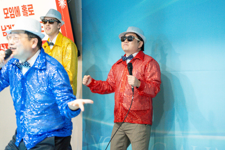 YTo1Njp7czo4OiJGaWxlTmFtZSI7czo0MDoiZDkzZmFlNmMtYzZiYi00YTlhLTliZjEtYmIwY2M2MjU3YWQ4LmpwZyI7czoxMjoiRmlsZURhdGVUaW1lIjtpOjE3MDE4NDM0MDk7czo4OiJGaWxlU2l6ZSI7aTozMjkyMjY1O3M6ODoiRmlsZVR5cGUiO2k6MjtzOjg6Ik1pbWVUeXBlIjtzOjEwOiJpbWFnZS9qcGVnIjtzOjEzOiJTZWN0aW9uc0ZvdW5kIjtzOjMwOiJBTllfVEFHLCBJRkQwLCBUSFVNQk5BSUwsIEVYSUYiO3M6ODoiQ09NUFVURUQiO2E6ODp7czo0OiJodG1sIjtzOjI2OiJ3aWR0aD0iNzAwOCIgaGVpZ2h0PSI0NjcyIiI7czo2OiJIZWlnaHQiO2k6NDY3MjtzOjU6IldpZHRoIjtpOjcwMDg7czo3OiJJc0NvbG9yIjtpOjE7czoxNzoiQnl0ZU9yZGVyTW90b3JvbGEiO2k6MDtzOjE1OiJBcGVydHVyZUZOdW1iZXIiO3M6NToiZi80LjAiO3M6MTg6IlRodW1ibmFpbC5GaWxlVHlwZSI7aToyO3M6MTg6IlRodW1ibmFpbC5NaW1lVHlwZSI7czoxMDoiaW1hZ2UvanBlZyI7fXM6NDoiTWFrZSI7czo0OiJTT05ZIjtzOjU6Ik1vZGVsIjtzOjg6IklMQ0UtN000IjtzOjExOiJYUmVzb2x1dGlvbiI7czo1OiIyNDAvMSI7czoxMToiWVJlc29sdXRpb24iO3M6NToiMjQwLzEiO3M6MTQ6IlJlc29sdXRpb25Vbml0IjtpOjI7czo4OiJTb2Z0d2FyZSI7czo1MjoiQWRvYmUgUGhvdG9zaG9wIExpZ2h0cm9vbSBDbGFzc2ljIDEzLjAuMiAoTWFjaW50b3NoKSI7czo4OiJEYXRlVGltZSI7czoxOToiMjAyMzoxMjowNiAxNTowMTozNSI7czoxNjoiRXhpZl9JRkRfUG9pbnRlciI7aToyMTY7czo5OiJUSFVNQk5BSUwiO2E6Njp7czoxMToiQ29tcHJlc3Npb24iO2k6NjtzOjExOiJYUmVzb2x1dGlvbiI7czo0OiI3Mi8xIjtzOjExOiJZUmVzb2x1dGlvbiI7czo0OiI3Mi8xIjtzOjE0OiJSZXNvbHV0aW9uVW5pdCI7aToyO3M6MjE6IkpQRUdJbnRlcmNoYW5nZUZvcm1hdCI7aToxMDAyO3M6Mjc6IkpQRUdJbnRlcmNoYW5nZUZvcm1hdExlbmd0aCI7aToxODUxMDt9czoxMjoiRXhwb3N1cmVUaW1lIjtzOjU6IjEvMTI1IjtzOjc6IkZOdW1iZXIiO3M6MzoiNC8xIjtzOjE1OiJFeHBvc3VyZVByb2dyYW0iO2k6MTtzOjE1OiJJU09TcGVlZFJhdGluZ3MiO2k6MjUwMDtzOjE5OiJVbmRlZmluZWRUYWc6MHg4ODMwIjtpOjI7czoxOToiVW5kZWZpbmVkVGFnOjB4ODgzMiI7aToyNTAwO3M6MTE6IkV4aWZWZXJzaW9uIjtzOjQ6IjAyMzIiO3M6MTY6IkRhdGVUaW1lT3JpZ2luYWwiO3M6MTk6IjIwMjM6MTI6MDMgMTQ6MDY6MjAiO3M6MTc6IkRhdGVUaW1lRGlnaXRpemVkIjtzOjE5OiIyMDIzOjEyOjAzIDE0OjA2OjIwIjtzOjE5OiJVbmRlZmluZWRUYWc6MHg5MDEwIjtzOjY6IiswOTowMCI7czoxOToiVW5kZWZpbmVkVGFnOjB4OTAxMSI7czo2OiIrMDk6MDAiO3M6MTk6IlVuZGVmaW5lZFRhZzoweDkwMTIiO3M6NjoiKzA5OjAwIjtzOjE3OiJTaHV0dGVyU3BlZWRWYWx1ZSI7czoxNToiNjk2NTc4NC8xMDAwMDAwIjtzOjEzOiJBcGVydHVyZVZhbHVlIjtzOjM6IjQvMSI7czoxNToiQnJpZ2h0bmVzc1ZhbHVlIjtzOjk6IjQ5NzQvMjU2MCI7czoxNzoiRXhwb3N1cmVCaWFzVmFsdWUiO3M6NDoiMC8xMCI7czoxNjoiTWF4QXBlcnR1cmVWYWx1ZSI7czo4OiIxMDI0LzI1NiI7czoxMjoiTWV0ZXJpbmdNb2RlIjtpOjU7czoxMToiTGlnaHRTb3VyY2UiO2k6MDtzOjU6IkZsYXNoIjtpOjE2O3M6MTE6IkZvY2FsTGVuZ3RoIjtzOjc6IjEwNTAvMTAiO3M6MTg6IlN1YlNlY1RpbWVPcmlnaW5hbCI7czozOiI3MDciO3M6MTk6IlN1YlNlY1RpbWVEaWdpdGl6ZWQiO3M6MzoiNzA3IjtzOjEwOiJDb2xvclNwYWNlIjtpOjE7czoyMToiRm9jYWxQbGFuZVhSZXNvbHV0aW9uIjtzOjE0OiI2NDQ0OTMzOS8zMjc2OCI7czoyMToiRm9jYWxQbGFuZVlSZXNvbHV0aW9uIjtzOjE0OiI2NDQ0OTMzOS8zMjc2OCI7czoyNDoiRm9jYWxQbGFuZVJlc29sdXRpb25Vbml0IjtpOjM7czoxMDoiRmlsZVNvdXJjZSI7czoxOiIDIjtzOjk6IlNjZW5lVHlwZSI7czoxOiIBIjtzOjE0OiJDdXN0b21SZW5kZXJlZCI7aTowO3M6MTI6IkV4cG9zdXJlTW9kZSI7aToxO3M6MTI6IldoaXRlQmFsYW5jZSI7aTowO3M6MTY6IkRpZ2l0YWxab29tUmF0aW8iO3M6NToiMTYvMTYiO3M6MjE6IkZvY2FsTGVuZ3RoSW4zNW1tRmlsbSI7aToxMDU7czoxNjoiU2NlbmVDYXB0dXJlVHlwZSI7aTowO3M6ODoiQ29udHJhc3QiO2k6MDtzOjEwOiJTYXR1cmF0aW9uIjtpOjA7czo5OiJTaGFycG5lc3MiO2k6MDtzOjE5OiJVbmRlZmluZWRUYWc6MHhBNDMyIjthOjQ6e2k6MDtzOjY6IjI0MC8xMCI7aToxO3M6NzoiMTA1MC8xMCI7aToyO3M6NToiNDAvMTAiO2k6MztzOjU6IjQwLzEwIjt9czoxOToiVW5kZWZpbmVkVGFnOjB4QTQzNCI7czoyMDoiRkUgMjQtMTA1bW0gRjQgRyBPU1MiO30=