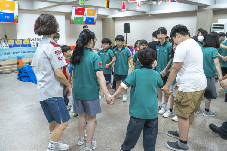 YTo1ODp7czo4OiJGaWxlTmFtZSI7czo0MDoiZGQ1NDdkYjQtOWEyNS00NDdlLTg2OTUtOTE4ZjlmNjYyN2YyLmpwZyI7czoxMjoiRmlsZURhdGVUaW1lIjtpOjE3NTA0ODMyMjU7czo4OiJGaWxlU2l6ZSI7aToxNTg1MzA3O3M6ODoiRmlsZVR5cGUiO2k6MjtzOjg6Ik1pbWVUeXBlIjtzOjEwOiJpbWFnZS9qcGVnIjtzOjEzOiJTZWN0aW9uc0ZvdW5kIjtzOjMwOiJBTllfVEFHLCBJRkQwLCBUSFVNQk5BSUwsIEVYSUYiO3M6ODoiQ09NUFVURUQiO2E6OTp7czo0OiJodG1sIjtzOjI2OiJ3aWR0aD0iMTc1MiIgaGVpZ2h0PSIxMTY4IiI7czo2OiJIZWlnaHQiO2k6MTE2ODtzOjU6IldpZHRoIjtpOjE3NTI7czo3OiJJc0NvbG9yIjtpOjE7czoxNzoiQnl0ZU9yZGVyTW90b3JvbGEiO2k6MDtzOjE1OiJBcGVydHVyZUZOdW1iZXIiO3M6NToiZi8yLjgiO3M6OToiQ29weXJpZ2h0IjtzOjQ6IllBQkMiO3M6MTg6IlRodW1ibmFpbC5GaWxlVHlwZSI7aToyO3M6MTg6IlRodW1ibmFpbC5NaW1lVHlwZSI7czoxMDoiaW1hZ2UvanBlZyI7fXM6NDoiTWFrZSI7czo0OiJTT05ZIjtzOjU6Ik1vZGVsIjtzOjg6IklMQ0UtN000IjtzOjExOiJYUmVzb2x1dGlvbiI7czo1OiIyNDAvMSI7czoxMToiWVJlc29sdXRpb24iO3M6NToiMjQwLzEiO3M6MTQ6IlJlc29sdXRpb25Vbml0IjtpOjI7czo4OiJTb2Z0d2FyZSI7czo1MjoiQWRvYmUgUGhvdG9zaG9wIExpZ2h0cm9vbSBDbGFzc2ljIDE0LjMuMSAoTWFjaW50b3NoKSI7czo4OiJEYXRlVGltZSI7czoxOToiMjAyNTowNjoyMSAxNDoxNDowNiI7czo2OiJBcnRpc3QiO3M6NzoiWUFCQ19TRyI7czo5OiJDb3B5cmlnaHQiO3M6NDoiWUFCQyI7czoxNjoiRXhpZl9JRkRfUG9pbnRlciI7aToyNTQ7czo5OiJUSFVNQk5BSUwiO2E6Njp7czoxMToiQ29tcHJlc3Npb24iO2k6NjtzOjExOiJYUmVzb2x1dGlvbiI7czo0OiI3Mi8xIjtzOjExOiJZUmVzb2x1dGlvbiI7czo0OiI3Mi8xIjtzOjE0OiJSZXNvbHV0aW9uVW5pdCI7aToyO3M6MjE6IkpQRUdJbnRlcmNoYW5nZUZvcm1hdCI7aToxMDQwO3M6Mjc6IkpQRUdJbnRlcmNoYW5nZUZvcm1hdExlbmd0aCI7aToxOTE2Mjt9czoxMjoiRXhwb3N1cmVUaW1lIjtzOjU6IjEvMTYwIjtzOjc6IkZOdW1iZXIiO3M6NToiMjgvMTAiO3M6MTU6IkV4cG9zdXJlUHJvZ3JhbSI7aToxO3M6MTU6IklTT1NwZWVkUmF0aW5ncyI7aTo0MDA7czoxOToiVW5kZWZpbmVkVGFnOjB4ODgzMCI7aToyO3M6MTk6IlVuZGVmaW5lZFRhZzoweDg4MzIiO2k6NDAwO3M6MTE6IkV4aWZWZXJzaW9uIjtzOjQ6IjAyMzIiO3M6MTY6IkRhdGVUaW1lT3JpZ2luYWwiO3M6MTk6IjIwMjU6MDY6MjEgMDk6NTk6MjYiO3M6MTc6IkRhdGVUaW1lRGlnaXRpemVkIjtzOjE5OiIyMDI1OjA2OjIxIDA5OjU5OjI2IjtzOjE5OiJVbmRlZmluZWRUYWc6MHg5MDEwIjtzOjY6IiswOTowMCI7czoxOToiVW5kZWZpbmVkVGFnOjB4OTAxMSI7czo2OiIrMDk6MDAiO3M6MTk6IlVuZGVmaW5lZFRhZzoweDkwMTIiO3M6NjoiKzA5OjAwIjtzOjE3OiJTaHV0dGVyU3BlZWRWYWx1ZSI7czoxNToiNzMyMTkyOC8xMDAwMDAwIjtzOjEzOiJBcGVydHVyZVZhbHVlIjtzOjE1OiIyOTcwODU0LzEwMDAwMDAiO3M6MTU6IkJyaWdodG5lc3NWYWx1ZSI7czo5OiI1OTA0LzI1NjAiO3M6MTc6IkV4cG9zdXJlQmlhc1ZhbHVlIjtzOjQ6IjAvMTAiO3M6MTY6Ik1heEFwZXJ0dXJlVmFsdWUiO3M6NzoiNzYwLzI1NiI7czoxMjoiTWV0ZXJpbmdNb2RlIjtpOjU7czoxMToiTGlnaHRTb3VyY2UiO2k6MDtzOjU6IkZsYXNoIjtpOjEzO3M6MTE6IkZvY2FsTGVuZ3RoIjtzOjY6IjMwMC8xMCI7czoxODoiU3ViU2VjVGltZU9yaWdpbmFsIjtzOjM6Ijc3MSI7czoxOToiU3ViU2VjVGltZURpZ2l0aXplZCI7czozOiI3NzEiO3M6MTA6IkNvbG9yU3BhY2UiO2k6NjU1MzU7czoyMToiRm9jYWxQbGFuZVhSZXNvbHV0aW9uIjtzOjE0OiI2NDQ0OTMzOS8zMjc2OCI7czoyMToiRm9jYWxQbGFuZVlSZXNvbHV0aW9uIjtzOjE0OiI2NDQ0OTMzOS8zMjc2OCI7czoyNDoiRm9jYWxQbGFuZVJlc29sdXRpb25Vbml0IjtpOjM7czoxMDoiRmlsZVNvdXJjZSI7czoxOiIDIjtzOjk6IlNjZW5lVHlwZSI7czoxOiIBIjtzOjE0OiJDdXN0b21SZW5kZXJlZCI7aTowO3M6MTI6IkV4cG9zdXJlTW9kZSI7aToxO3M6MTI6IldoaXRlQmFsYW5jZSI7aToxO3M6MTY6IkRpZ2l0YWxab29tUmF0aW8iO3M6NToiMTYvMTYiO3M6MjE6IkZvY2FsTGVuZ3RoSW4zNW1tRmlsbSI7aTozMDtzOjE2OiJTY2VuZUNhcHR1cmVUeXBlIjtpOjA7czo4OiJDb250cmFzdCI7aTowO3M6MTA6IlNhdHVyYXRpb24iO2k6MDtzOjk6IlNoYXJwbmVzcyI7aTowO3M6MTk6IlVuZGVmaW5lZFRhZzoweEE0MzIiO2E6NDp7aTowO3M6NjoiMjQwLzEwIjtpOjE7czo2OiI3MDAvMTAiO2k6MjtzOjU6IjI4LzEwIjtpOjM7czo1OiIyOC8xMCI7fXM6MTk6IlVuZGVmaW5lZFRhZzoweEE0MzQiO3M6MjE6IkZFIDI0LTcwbW0gRjIuOCBHTSBJSSI7fQ==