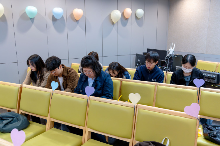 YTo1Njp7czo4OiJGaWxlTmFtZSI7czo0MDoiZGRlNzAyNGYtOTJkMi00OTI0LTg5NzgtMDBkNWU3OGJiY2NiLmpwZyI7czoxMjoiRmlsZURhdGVUaW1lIjtpOjE3MzE5MzM1MTQ7czo4OiJGaWxlU2l6ZSI7aTozMTQxMTQ2O3M6ODoiRmlsZVR5cGUiO2k6MjtzOjg6Ik1pbWVUeXBlIjtzOjEwOiJpbWFnZS9qcGVnIjtzOjEzOiJTZWN0aW9uc0ZvdW5kIjtzOjMwOiJBTllfVEFHLCBJRkQwLCBUSFVNQk5BSUwsIEVYSUYiO3M6ODoiQ09NUFVURUQiO2E6ODp7czo0OiJodG1sIjtzOjI2OiJ3aWR0aD0iNzAwOCIgaGVpZ2h0PSI0NjcyIiI7czo2OiJIZWlnaHQiO2k6NDY3MjtzOjU6IldpZHRoIjtpOjcwMDg7czo3OiJJc0NvbG9yIjtpOjE7czoxNzoiQnl0ZU9yZGVyTW90b3JvbGEiO2k6MDtzOjE1OiJBcGVydHVyZUZOdW1iZXIiO3M6NToiZi81LjAiO3M6MTg6IlRodW1ibmFpbC5GaWxlVHlwZSI7aToyO3M6MTg6IlRodW1ibmFpbC5NaW1lVHlwZSI7czoxMDoiaW1hZ2UvanBlZyI7fXM6NDoiTWFrZSI7czo0OiJTT05ZIjtzOjU6Ik1vZGVsIjtzOjg6IklMQ0UtN000IjtzOjExOiJYUmVzb2x1dGlvbiI7czo1OiIyNDAvMSI7czoxMToiWVJlc29sdXRpb24iO3M6NToiMjQwLzEiO3M6MTQ6IlJlc29sdXRpb25Vbml0IjtpOjI7czo4OiJTb2Z0d2FyZSI7czo1MjoiQWRvYmUgUGhvdG9zaG9wIExpZ2h0cm9vbSBDbGFzc2ljIDE0LjAuMSAoTWFjaW50b3NoKSI7czo4OiJEYXRlVGltZSI7czoxOToiMjAyNDoxMToxOCAyMTozMjoxMCI7czoxNjoiRXhpZl9JRkRfUG9pbnRlciI7aToyMTY7czo5OiJUSFVNQk5BSUwiO2E6Njp7czoxMToiQ29tcHJlc3Npb24iO2k6NjtzOjExOiJYUmVzb2x1dGlvbiI7czo0OiI3Mi8xIjtzOjExOiJZUmVzb2x1dGlvbiI7czo0OiI3Mi8xIjtzOjE0OiJSZXNvbHV0aW9uVW5pdCI7aToyO3M6MjE6IkpQRUdJbnRlcmNoYW5nZUZvcm1hdCI7aToxMDAyO3M6Mjc6IkpQRUdJbnRlcmNoYW5nZUZvcm1hdExlbmd0aCI7aToxNDAwMTt9czoxMjoiRXhwb3N1cmVUaW1lIjtzOjQ6IjEvNjAiO3M6NzoiRk51bWJlciI7czozOiI1LzEiO3M6MTU6IkV4cG9zdXJlUHJvZ3JhbSI7aToxO3M6MTU6IklTT1NwZWVkUmF0aW5ncyI7aToxMDAwO3M6MTk6IlVuZGVmaW5lZFRhZzoweDg4MzAiO2k6MjtzOjE5OiJVbmRlZmluZWRUYWc6MHg4ODMyIjtpOjEwMDA7czoxMToiRXhpZlZlcnNpb24iO3M6NDoiMDIzMiI7czoxNjoiRGF0ZVRpbWVPcmlnaW5hbCI7czoxOToiMjAyNDoxMToxMCAxNTo0MDoxMiI7czoxNzoiRGF0ZVRpbWVEaWdpdGl6ZWQiO3M6MTk6IjIwMjQ6MTE6MTAgMTU6NDA6MTIiO3M6MTk6IlVuZGVmaW5lZFRhZzoweDkwMTAiO3M6NjoiKzA5OjAwIjtzOjE5OiJVbmRlZmluZWRUYWc6MHg5MDExIjtzOjY6IiswOTowMCI7czoxOToiVW5kZWZpbmVkVGFnOjB4OTAxMiI7czo2OiIrMDk6MDAiO3M6MTc6IlNodXR0ZXJTcGVlZFZhbHVlIjtzOjE1OiI1OTA2ODkxLzEwMDAwMDAiO3M6MTM6IkFwZXJ0dXJlVmFsdWUiO3M6MTU6IjQ2NDM4NTYvMTAwMDAwMCI7czoxNToiQnJpZ2h0bmVzc1ZhbHVlIjtzOjk6IjY3ODQvMjU2MCI7czoxNzoiRXhwb3N1cmVCaWFzVmFsdWUiO3M6NDoiMC8xMCI7czoxNjoiTWF4QXBlcnR1cmVWYWx1ZSI7czo4OiIxMDI0LzI1NiI7czoxMjoiTWV0ZXJpbmdNb2RlIjtpOjU7czoxMToiTGlnaHRTb3VyY2UiO2k6MDtzOjU6IkZsYXNoIjtpOjE2O3M6MTE6IkZvY2FsTGVuZ3RoIjtzOjY6IjMwMC8xMCI7czoxODoiU3ViU2VjVGltZU9yaWdpbmFsIjtzOjM6IjU2MSI7czoxOToiU3ViU2VjVGltZURpZ2l0aXplZCI7czozOiI1NjEiO3M6MTA6IkNvbG9yU3BhY2UiO2k6MTtzOjIxOiJGb2NhbFBsYW5lWFJlc29sdXRpb24iO3M6MTQ6IjY0NDQ5MzM5LzMyNzY4IjtzOjIxOiJGb2NhbFBsYW5lWVJlc29sdXRpb24iO3M6MTQ6IjY0NDQ5MzM5LzMyNzY4IjtzOjI0OiJGb2NhbFBsYW5lUmVzb2x1dGlvblVuaXQiO2k6MztzOjEwOiJGaWxlU291cmNlIjtzOjE6IgMiO3M6OToiU2NlbmVUeXBlIjtzOjE6IgEiO3M6MTQ6IkN1c3RvbVJlbmRlcmVkIjtpOjA7czoxMjoiRXhwb3N1cmVNb2RlIjtpOjE7czoxMjoiV2hpdGVCYWxhbmNlIjtpOjA7czoxNjoiRGlnaXRhbFpvb21SYXRpbyI7czo1OiIxNi8xNiI7czoyMToiRm9jYWxMZW5ndGhJbjM1bW1GaWxtIjtpOjMwO3M6MTY6IlNjZW5lQ2FwdHVyZVR5cGUiO2k6MDtzOjg6IkNvbnRyYXN0IjtpOjA7czoxMDoiU2F0dXJhdGlvbiI7aTowO3M6OToiU2hhcnBuZXNzIjtpOjA7czoxOToiVW5kZWZpbmVkVGFnOjB4QTQzMiI7YTo0OntpOjA7czo2OiIyNDAvMTAiO2k6MTtzOjc6IjEwNTAvMTAiO2k6MjtzOjU6IjQwLzEwIjtpOjM7czo1OiI0MC8xMCI7fXM6MTk6IlVuZGVmaW5lZFRhZzoweEE0MzQiO3M6MjA6IkZFIDI0LTEwNW1tIEY0IEcgT1NTIjt9