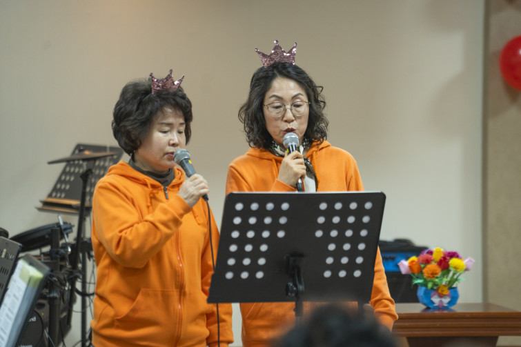 YTo1ODp7czo4OiJGaWxlTmFtZSI7czo0MDoiZTMyODIzN2YtMGU5Yi00NTdmLWIyZGYtNTAwNTFiZGE2OWM5LmpwZyI7czoxMjoiRmlsZURhdGVUaW1lIjtpOjE3NDIwMjQ1MDQ7czo4OiJGaWxlU2l6ZSI7aToxMTYzOTg1O3M6ODoiRmlsZVR5cGUiO2k6MjtzOjg6Ik1pbWVUeXBlIjtzOjEwOiJpbWFnZS9qcGVnIjtzOjEzOiJTZWN0aW9uc0ZvdW5kIjtzOjMwOiJBTllfVEFHLCBJRkQwLCBUSFVNQk5BSUwsIEVYSUYiO3M6ODoiQ09NUFVURUQiO2E6OTp7czo0OiJodG1sIjtzOjI2OiJ3aWR0aD0iMTc1MiIgaGVpZ2h0PSIxMTY4IiI7czo2OiJIZWlnaHQiO2k6MTE2ODtzOjU6IldpZHRoIjtpOjE3NTI7czo3OiJJc0NvbG9yIjtpOjE7czoxNzoiQnl0ZU9yZGVyTW90b3JvbGEiO2k6MDtzOjE1OiJBcGVydHVyZUZOdW1iZXIiO3M6NToiZi80LjAiO3M6OToiQ29weXJpZ2h0IjtzOjQ6IllBQkMiO3M6MTg6IlRodW1ibmFpbC5GaWxlVHlwZSI7aToyO3M6MTg6IlRodW1ibmFpbC5NaW1lVHlwZSI7czoxMDoiaW1hZ2UvanBlZyI7fXM6NDoiTWFrZSI7czo0OiJTT05ZIjtzOjU6Ik1vZGVsIjtzOjg6IklMQ0UtN000IjtzOjExOiJYUmVzb2x1dGlvbiI7czo1OiIyNDAvMSI7czoxMToiWVJlc29sdXRpb24iO3M6NToiMjQwLzEiO3M6MTQ6IlJlc29sdXRpb25Vbml0IjtpOjI7czo4OiJTb2Z0d2FyZSI7czo1MDoiQWRvYmUgUGhvdG9zaG9wIExpZ2h0cm9vbSBDbGFzc2ljIDE0LjIgKE1hY2ludG9zaCkiO3M6ODoiRGF0ZVRpbWUiO3M6MTk6IjIwMjU6MDM6MTUgMTU6NTE6MzgiO3M6NjoiQXJ0aXN0IjtzOjc6IllBQkNfU0ciO3M6OToiQ29weXJpZ2h0IjtzOjQ6IllBQkMiO3M6MTY6IkV4aWZfSUZEX1BvaW50ZXIiO2k6MjUyO3M6OToiVEhVTUJOQUlMIjthOjY6e3M6MTE6IkNvbXByZXNzaW9uIjtpOjY7czoxMToiWFJlc29sdXRpb24iO3M6NDoiNzIvMSI7czoxMToiWVJlc29sdXRpb24iO3M6NDoiNzIvMSI7czoxNDoiUmVzb2x1dGlvblVuaXQiO2k6MjtzOjIxOiJKUEVHSW50ZXJjaGFuZ2VGb3JtYXQiO2k6MTAzODtzOjI3OiJKUEVHSW50ZXJjaGFuZ2VGb3JtYXRMZW5ndGgiO2k6MTM2MDA7fXM6MTI6IkV4cG9zdXJlVGltZSI7czo1OiIxLzEyNSI7czo3OiJGTnVtYmVyIjtzOjM6IjQvMSI7czoxNToiRXhwb3N1cmVQcm9ncmFtIjtpOjE7czoxNToiSVNPU3BlZWRSYXRpbmdzIjtpOjUwMDtzOjE5OiJVbmRlZmluZWRUYWc6MHg4ODMwIjtpOjI7czoxOToiVW5kZWZpbmVkVGFnOjB4ODgzMiI7aTo1MDA7czoxMToiRXhpZlZlcnNpb24iO3M6NDoiMDIzMiI7czoxNjoiRGF0ZVRpbWVPcmlnaW5hbCI7czoxOToiMjAyNTowMzoxNCAwOTo1ODowMyI7czoxNzoiRGF0ZVRpbWVEaWdpdGl6ZWQiO3M6MTk6IjIwMjU6MDM6MTQgMDk6NTg6MDMiO3M6MTk6IlVuZGVmaW5lZFRhZzoweDkwMTAiO3M6NjoiKzA5OjAwIjtzOjE5OiJVbmRlZmluZWRUYWc6MHg5MDExIjtzOjY6IiswOTowMCI7czoxOToiVW5kZWZpbmVkVGFnOjB4OTAxMiI7czo2OiIrMDk6MDAiO3M6MTc6IlNodXR0ZXJTcGVlZFZhbHVlIjtzOjE1OiI2OTY1Nzg0LzEwMDAwMDAiO3M6MTM6IkFwZXJ0dXJlVmFsdWUiO3M6MzoiNC8xIjtzOjE1OiJCcmlnaHRuZXNzVmFsdWUiO3M6OToiNTAzNC8yNTYwIjtzOjE3OiJFeHBvc3VyZUJpYXNWYWx1ZSI7czo0OiIwLzEwIjtzOjE2OiJNYXhBcGVydHVyZVZhbHVlIjtzOjg6IjEwMjQvMjU2IjtzOjEyOiJNZXRlcmluZ01vZGUiO2k6NTtzOjExOiJMaWdodFNvdXJjZSI7aTowO3M6NToiRmxhc2giO2k6MTY7czoxMToiRm9jYWxMZW5ndGgiO3M6NzoiMjAwMC8xMCI7czoxODoiU3ViU2VjVGltZU9yaWdpbmFsIjtzOjM6IjEyNiI7czoxOToiU3ViU2VjVGltZURpZ2l0aXplZCI7czozOiIxMjYiO3M6MTA6IkNvbG9yU3BhY2UiO2k6NjU1MzU7czoyMToiRm9jYWxQbGFuZVhSZXNvbHV0aW9uIjtzOjE0OiI2NDQ0OTMzOS8zMjc2OCI7czoyMToiRm9jYWxQbGFuZVlSZXNvbHV0aW9uIjtzOjE0OiI2NDQ0OTMzOS8zMjc2OCI7czoyNDoiRm9jYWxQbGFuZVJlc29sdXRpb25Vbml0IjtpOjM7czoxMDoiRmlsZVNvdXJjZSI7czoxOiIDIjtzOjk6IlNjZW5lVHlwZSI7czoxOiIBIjtzOjE0OiJDdXN0b21SZW5kZXJlZCI7aTowO3M6MTI6IkV4cG9zdXJlTW9kZSI7aToxO3M6MTI6IldoaXRlQmFsYW5jZSI7aTowO3M6MTY6IkRpZ2l0YWxab29tUmF0aW8iO3M6NToiMTYvMTYiO3M6MjE6IkZvY2FsTGVuZ3RoSW4zNW1tRmlsbSI7aToyMDA7czoxNjoiU2NlbmVDYXB0dXJlVHlwZSI7aTowO3M6ODoiQ29udHJhc3QiO2k6MDtzOjEwOiJTYXR1cmF0aW9uIjtpOjA7czo5OiJTaGFycG5lc3MiO2k6MDtzOjE5OiJVbmRlZmluZWRUYWc6MHhBNDMyIjthOjQ6e2k6MDtzOjY6IjcwMC8xMCI7aToxO3M6NzoiMjAwMC8xMCI7aToyO3M6NToiNDAvMTAiO2k6MztzOjU6IjQwLzEwIjt9czoxOToiVW5kZWZpbmVkVGFnOjB4QTQzNCI7czoyMDoiRkUgNzAtMjAwbW0gRjQgRyBPU1MiO30=