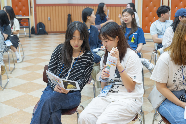 YTo1ODp7czo4OiJGaWxlTmFtZSI7czo0MDoiZTM1NzJhNzMtOWNmNy00NWVjLWIxZWItOTc5YzAzZDliNTJlLmpwZyI7czoxMjoiRmlsZURhdGVUaW1lIjtpOjE3NTEzMzQwMDU7czo4OiJGaWxlU2l6ZSI7aToxMzk5MTgxO3M6ODoiRmlsZVR5cGUiO2k6MjtzOjg6Ik1pbWVUeXBlIjtzOjEwOiJpbWFnZS9qcGVnIjtzOjEzOiJTZWN0aW9uc0ZvdW5kIjtzOjMwOiJBTllfVEFHLCBJRkQwLCBUSFVNQk5BSUwsIEVYSUYiO3M6ODoiQ09NUFVURUQiO2E6OTp7czo0OiJodG1sIjtzOjI2OiJ3aWR0aD0iMTc1MiIgaGVpZ2h0PSIxMTY4IiI7czo2OiJIZWlnaHQiO2k6MTE2ODtzOjU6IldpZHRoIjtpOjE3NTI7czo3OiJJc0NvbG9yIjtpOjE7czoxNzoiQnl0ZU9yZGVyTW90b3JvbGEiO2k6MDtzOjE1OiJBcGVydHVyZUZOdW1iZXIiO3M6NToiZi80LjUiO3M6OToiQ29weXJpZ2h0IjtzOjQ6IllBQkMiO3M6MTg6IlRodW1ibmFpbC5GaWxlVHlwZSI7aToyO3M6MTg6IlRodW1ibmFpbC5NaW1lVHlwZSI7czoxMDoiaW1hZ2UvanBlZyI7fXM6NDoiTWFrZSI7czo0OiJTT05ZIjtzOjU6Ik1vZGVsIjtzOjg6IklMQ0UtN000IjtzOjExOiJYUmVzb2x1dGlvbiI7czo1OiIyNDAvMSI7czoxMToiWVJlc29sdXRpb24iO3M6NToiMjQwLzEiO3M6MTQ6IlJlc29sdXRpb25Vbml0IjtpOjI7czo4OiJTb2Z0d2FyZSI7czo1MDoiQWRvYmUgUGhvdG9zaG9wIExpZ2h0cm9vbSBDbGFzc2ljIDE0LjQgKE1hY2ludG9zaCkiO3M6ODoiRGF0ZVRpbWUiO3M6MTk6IjIwMjU6MDc6MDEgMTA6MzA6NTciO3M6NjoiQXJ0aXN0IjtzOjc6IllBQkNfU0ciO3M6OToiQ29weXJpZ2h0IjtzOjQ6IllBQkMiO3M6MTY6IkV4aWZfSUZEX1BvaW50ZXIiO2k6MjUyO3M6OToiVEhVTUJOQUlMIjthOjY6e3M6MTE6IkNvbXByZXNzaW9uIjtpOjY7czoxMToiWFJlc29sdXRpb24iO3M6NDoiNzIvMSI7czoxMToiWVJlc29sdXRpb24iO3M6NDoiNzIvMSI7czoxNDoiUmVzb2x1dGlvblVuaXQiO2k6MjtzOjIxOiJKUEVHSW50ZXJjaGFuZ2VGb3JtYXQiO2k6MTAzODtzOjI3OiJKUEVHSW50ZXJjaGFuZ2VGb3JtYXRMZW5ndGgiO2k6MTk0ODc7fXM6MTI6IkV4cG9zdXJlVGltZSI7czo0OiIxLzYwIjtzOjc6IkZOdW1iZXIiO3M6NToiNDUvMTAiO3M6MTU6IkV4cG9zdXJlUHJvZ3JhbSI7aToxO3M6MTU6IklTT1NwZWVkUmF0aW5ncyI7aTo1MDA7czoxOToiVW5kZWZpbmVkVGFnOjB4ODgzMCI7aToyO3M6MTk6IlVuZGVmaW5lZFRhZzoweDg4MzIiO2k6NTAwO3M6MTE6IkV4aWZWZXJzaW9uIjtzOjQ6IjAyMzIiO3M6MTY6IkRhdGVUaW1lT3JpZ2luYWwiO3M6MTk6IjIwMjU6MDY6MjggMTY6NDY6MzgiO3M6MTc6IkRhdGVUaW1lRGlnaXRpemVkIjtzOjE5OiIyMDI1OjA2OjI4IDE2OjQ2OjM4IjtzOjE5OiJVbmRlZmluZWRUYWc6MHg5MDEwIjtzOjY6IiswOTowMCI7czoxOToiVW5kZWZpbmVkVGFnOjB4OTAxMSI7czo2OiIrMDk6MDAiO3M6MTk6IlVuZGVmaW5lZFRhZzoweDkwMTIiO3M6NjoiKzA5OjAwIjtzOjE3OiJTaHV0dGVyU3BlZWRWYWx1ZSI7czoxNToiNTkwNjg5MS8xMDAwMDAwIjtzOjEzOiJBcGVydHVyZVZhbHVlIjtzOjEzOiI0MzM5ODUvMTAwMDAwIjtzOjE1OiJCcmlnaHRuZXNzVmFsdWUiO3M6OToiNzgyNC8yNTYwIjtzOjE3OiJFeHBvc3VyZUJpYXNWYWx1ZSI7czo0OiIwLzEwIjtzOjE2OiJNYXhBcGVydHVyZVZhbHVlIjtzOjc6Ijc2MC8yNTYiO3M6MTI6Ik1ldGVyaW5nTW9kZSI7aTo1O3M6MTE6IkxpZ2h0U291cmNlIjtpOjA7czo1OiJGbGFzaCI7aToxNjtzOjExOiJGb2NhbExlbmd0aCI7czo2OiI1NjAvMTAiO3M6MTg6IlN1YlNlY1RpbWVPcmlnaW5hbCI7czozOiIxMDUiO3M6MTk6IlN1YlNlY1RpbWVEaWdpdGl6ZWQiO3M6MzoiMTA1IjtzOjEwOiJDb2xvclNwYWNlIjtpOjY1NTM1O3M6MjE6IkZvY2FsUGxhbmVYUmVzb2x1dGlvbiI7czoxNDoiNjQ0NDkzMzkvMzI3NjgiO3M6MjE6IkZvY2FsUGxhbmVZUmVzb2x1dGlvbiI7czoxNDoiNjQ0NDkzMzkvMzI3NjgiO3M6MjQ6IkZvY2FsUGxhbmVSZXNvbHV0aW9uVW5pdCI7aTozO3M6MTA6IkZpbGVTb3VyY2UiO3M6MToiAyI7czo5OiJTY2VuZVR5cGUiO3M6MToiASI7czoxNDoiQ3VzdG9tUmVuZGVyZWQiO2k6MDtzOjEyOiJFeHBvc3VyZU1vZGUiO2k6MTtzOjEyOiJXaGl0ZUJhbGFuY2UiO2k6MTtzOjE2OiJEaWdpdGFsWm9vbVJhdGlvIjtzOjU6IjE2LzE2IjtzOjIxOiJGb2NhbExlbmd0aEluMzVtbUZpbG0iO2k6NTY7czoxNjoiU2NlbmVDYXB0dXJlVHlwZSI7aTowO3M6ODoiQ29udHJhc3QiO2k6MDtzOjEwOiJTYXR1cmF0aW9uIjtpOjA7czo5OiJTaGFycG5lc3MiO2k6MDtzOjE5OiJVbmRlZmluZWRUYWc6MHhBNDMyIjthOjQ6e2k6MDtzOjY6IjI0MC8xMCI7aToxO3M6NjoiNzAwLzEwIjtpOjI7czo1OiIyOC8xMCI7aTozO3M6NToiMjgvMTAiO31zOjE5OiJVbmRlZmluZWRUYWc6MHhBNDM0IjtzOjIxOiJGRSAyNC03MG1tIEYyLjggR00gSUkiO30=