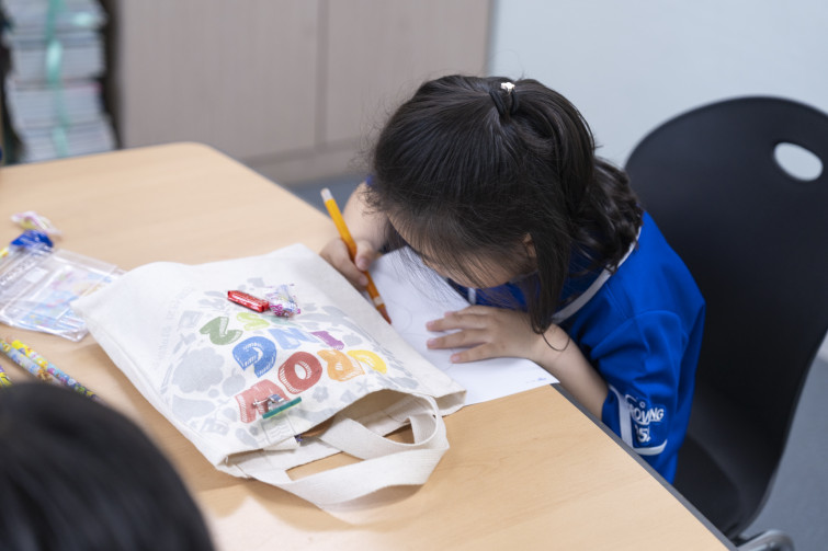 YTo1ODp7czo4OiJGaWxlTmFtZSI7czo0MDoiZTg4OGM1NmUtYTEwOC00YzU4LTg1ZWQtMzk2YTI1YzIwM2RkLmpwZyI7czoxMjoiRmlsZURhdGVUaW1lIjtpOjE3NTc4MjkxMjQ7czo4OiJGaWxlU2l6ZSI7aTo5MjY3ODc7czo4OiJGaWxlVHlwZSI7aToyO3M6ODoiTWltZVR5cGUiO3M6MTA6ImltYWdlL2pwZWciO3M6MTM6IlNlY3Rpb25zRm91bmQiO3M6MzA6IkFOWV9UQUcsIElGRDAsIFRIVU1CTkFJTCwgRVhJRiI7czo4OiJDT01QVVRFRCI7YTo5OntzOjQ6Imh0bWwiO3M6MjY6IndpZHRoPSIxNzIxIiBoZWlnaHQ9IjExNDciIjtzOjY6IkhlaWdodCI7aToxMTQ3O3M6NToiV2lkdGgiO2k6MTcyMTtzOjc6IklzQ29sb3IiO2k6MTtzOjE3OiJCeXRlT3JkZXJNb3Rvcm9sYSI7aTowO3M6MTU6IkFwZXJ0dXJlRk51bWJlciI7czo1OiJmLzIuOCI7czo5OiJDb3B5cmlnaHQiO3M6NDoiWUFCQyI7czoxODoiVGh1bWJuYWlsLkZpbGVUeXBlIjtpOjI7czoxODoiVGh1bWJuYWlsLk1pbWVUeXBlIjtzOjEwOiJpbWFnZS9qcGVnIjt9czo0OiJNYWtlIjtzOjQ6IlNPTlkiO3M6NToiTW9kZWwiO3M6ODoiSUxDRS03TTQiO3M6MTE6IlhSZXNvbHV0aW9uIjtzOjU6IjI0MC8xIjtzOjExOiJZUmVzb2x1dGlvbiI7czo1OiIyNDAvMSI7czoxNDoiUmVzb2x1dGlvblVuaXQiO2k6MjtzOjg6IlNvZnR3YXJlIjtzOjUyOiJBZG9iZSBQaG90b3Nob3AgTGlnaHRyb29tIENsYXNzaWMgMTQuNS4xIChNYWNpbnRvc2gpIjtzOjg6IkRhdGVUaW1lIjtzOjE5OiIyMDI1OjA5OjE0IDE0OjUwOjQzIjtzOjY6IkFydGlzdCI7czo3OiJZQUJDX1NHIjtzOjk6IkNvcHlyaWdodCI7czo0OiJZQUJDIjtzOjE2OiJFeGlmX0lGRF9Qb2ludGVyIjtpOjI1NDtzOjk6IlRIVU1CTkFJTCI7YTo2OntzOjExOiJDb21wcmVzc2lvbiI7aTo2O3M6MTE6IlhSZXNvbHV0aW9uIjtzOjQ6IjcyLzEiO3M6MTE6IllSZXNvbHV0aW9uIjtzOjQ6IjcyLzEiO3M6MTQ6IlJlc29sdXRpb25Vbml0IjtpOjI7czoyMToiSlBFR0ludGVyY2hhbmdlRm9ybWF0IjtpOjEwNDA7czoyNzoiSlBFR0ludGVyY2hhbmdlRm9ybWF0TGVuZ3RoIjtpOjExNTA3O31zOjEyOiJFeHBvc3VyZVRpbWUiO3M6NToiMS8xMjUiO3M6NzoiRk51bWJlciI7czo1OiIyOC8xMCI7czoxNToiRXhwb3N1cmVQcm9ncmFtIjtpOjE7czoxNToiSVNPU3BlZWRSYXRpbmdzIjtpOjQwMDtzOjE5OiJVbmRlZmluZWRUYWc6MHg4ODMwIjtpOjI7czoxOToiVW5kZWZpbmVkVGFnOjB4ODgzMiI7aTo0MDA7czoxMToiRXhpZlZlcnNpb24iO3M6NDoiMDIzMiI7czoxNjoiRGF0ZVRpbWVPcmlnaW5hbCI7czoxOToiMjAyNTowOToxNCAxNDoxMzo1MCI7czoxNzoiRGF0ZVRpbWVEaWdpdGl6ZWQiO3M6MTk6IjIwMjU6MDk6MTQgMTQ6MTM6NTAiO3M6MTk6IlVuZGVmaW5lZFRhZzoweDkwMTAiO3M6NjoiKzA5OjAwIjtzOjE5OiJVbmRlZmluZWRUYWc6MHg5MDExIjtzOjY6IiswOTowMCI7czoxOToiVW5kZWZpbmVkVGFnOjB4OTAxMiI7czo2OiIrMDk6MDAiO3M6MTc6IlNodXR0ZXJTcGVlZFZhbHVlIjtzOjE1OiI2OTY1Nzg0LzEwMDAwMDAiO3M6MTM6IkFwZXJ0dXJlVmFsdWUiO3M6MTU6IjI5NzA4NTQvMTAwMDAwMCI7czoxNToiQnJpZ2h0bmVzc1ZhbHVlIjtzOjk6IjcwNzQvMjU2MCI7czoxNzoiRXhwb3N1cmVCaWFzVmFsdWUiO3M6NDoiMC8xMCI7czoxNjoiTWF4QXBlcnR1cmVWYWx1ZSI7czo3OiI3NjAvMjU2IjtzOjEyOiJNZXRlcmluZ01vZGUiO2k6NTtzOjExOiJMaWdodFNvdXJjZSI7aToyNTU7czo1OiJGbGFzaCI7aToxNjtzOjExOiJGb2NhbExlbmd0aCI7czo2OiI1ODAvMTAiO3M6MTg6IlN1YlNlY1RpbWVPcmlnaW5hbCI7czozOiI5NDkiO3M6MTk6IlN1YlNlY1RpbWVEaWdpdGl6ZWQiO3M6MzoiOTQ5IjtzOjEwOiJDb2xvclNwYWNlIjtpOjY1NTM1O3M6MjE6IkZvY2FsUGxhbmVYUmVzb2x1dGlvbiI7czoxNDoiNjQ0NDkzMzkvMzI3NjgiO3M6MjE6IkZvY2FsUGxhbmVZUmVzb2x1dGlvbiI7czoxNDoiNjQ0NDkzMzkvMzI3NjgiO3M6MjQ6IkZvY2FsUGxhbmVSZXNvbHV0aW9uVW5pdCI7aTozO3M6MTA6IkZpbGVTb3VyY2UiO3M6MToiAyI7czo5OiJTY2VuZVR5cGUiO3M6MToiASI7czoxNDoiQ3VzdG9tUmVuZGVyZWQiO2k6MDtzOjEyOiJFeHBvc3VyZU1vZGUiO2k6MTtzOjEyOiJXaGl0ZUJhbGFuY2UiO2k6MTtzOjE2OiJEaWdpdGFsWm9vbVJhdGlvIjtzOjU6IjE2LzE2IjtzOjIxOiJGb2NhbExlbmd0aEluMzVtbUZpbG0iO2k6NTg7czoxNjoiU2NlbmVDYXB0dXJlVHlwZSI7aTowO3M6ODoiQ29udHJhc3QiO2k6MDtzOjEwOiJTYXR1cmF0aW9uIjtpOjA7czo5OiJTaGFycG5lc3MiO2k6MDtzOjE5OiJVbmRlZmluZWRUYWc6MHhBNDMyIjthOjQ6e2k6MDtzOjY6IjI0MC8xMCI7aToxO3M6NjoiNzAwLzEwIjtpOjI7czo1OiIyOC8xMCI7aTozO3M6NToiMjgvMTAiO31zOjE5OiJVbmRlZmluZWRUYWc6MHhBNDM0IjtzOjIxOiJGRSAyNC03MG1tIEYyLjggR00gSUkiO30=