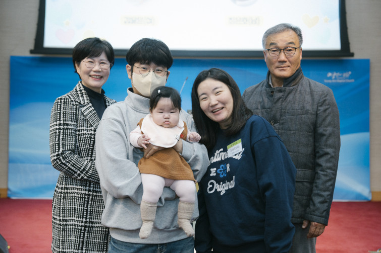 YTo1ODp7czo4OiJGaWxlTmFtZSI7czo0MDoiZWE2N2UyNzMtMDRjYy00NzVhLTgxZDYtMTdhY2Y5YTJiNTBmLmpwZyI7czoxMjoiRmlsZURhdGVUaW1lIjtpOjE3NjQ4Mjk3NjU7czo4OiJGaWxlU2l6ZSI7aToxNDU1NDk3O3M6ODoiRmlsZVR5cGUiO2k6MjtzOjg6Ik1pbWVUeXBlIjtzOjEwOiJpbWFnZS9qcGVnIjtzOjEzOiJTZWN0aW9uc0ZvdW5kIjtzOjMwOiJBTllfVEFHLCBJRkQwLCBUSFVNQk5BSUwsIEVYSUYiO3M6ODoiQ09NUFVURUQiO2E6OTp7czo0OiJodG1sIjtzOjI2OiJ3aWR0aD0iMTcwOCIgaGVpZ2h0PSIxMTM5IiI7czo2OiJIZWlnaHQiO2k6MTEzOTtzOjU6IldpZHRoIjtpOjE3MDg7czo3OiJJc0NvbG9yIjtpOjE7czoxNzoiQnl0ZU9yZGVyTW90b3JvbGEiO2k6MDtzOjE1OiJBcGVydHVyZUZOdW1iZXIiO3M6NToiZi8zLjIiO3M6OToiQ29weXJpZ2h0IjtzOjQ6IllBQkMiO3M6MTg6IlRodW1ibmFpbC5GaWxlVHlwZSI7aToyO3M6MTg6IlRodW1ibmFpbC5NaW1lVHlwZSI7czoxMDoiaW1hZ2UvanBlZyI7fXM6NDoiTWFrZSI7czo0OiJTT05ZIjtzOjU6Ik1vZGVsIjtzOjg6IklMQ0UtN000IjtzOjExOiJYUmVzb2x1dGlvbiI7czo1OiIyNDAvMSI7czoxMToiWVJlc29sdXRpb24iO3M6NToiMjQwLzEiO3M6MTQ6IlJlc29sdXRpb25Vbml0IjtpOjI7czo4OiJTb2Z0d2FyZSI7czo1MjoiQWRvYmUgUGhvdG9zaG9wIExpZ2h0cm9vbSBDbGFzc2ljIDE1LjAuMSAoTWFjaW50b3NoKSI7czo4OiJEYXRlVGltZSI7czoxOToiMjAyNToxMjowNCAxNToyNzo0OCI7czo2OiJBcnRpc3QiO3M6NzoiWUFCQ19TRyI7czo5OiJDb3B5cmlnaHQiO3M6NDoiWUFCQyI7czoxNjoiRXhpZl9JRkRfUG9pbnRlciI7aToyNTQ7czo5OiJUSFVNQk5BSUwiO2E6Njp7czoxMToiQ29tcHJlc3Npb24iO2k6NjtzOjExOiJYUmVzb2x1dGlvbiI7czo0OiI3Mi8xIjtzOjExOiJZUmVzb2x1dGlvbiI7czo0OiI3Mi8xIjtzOjE0OiJSZXNvbHV0aW9uVW5pdCI7aToyO3M6MjE6IkpQRUdJbnRlcmNoYW5nZUZvcm1hdCI7aToxMDQwO3M6Mjc6IkpQRUdJbnRlcmNoYW5nZUZvcm1hdExlbmd0aCI7aToxNTMyNzt9czoxMjoiRXhwb3N1cmVUaW1lIjtzOjU6IjEvMjUwIjtzOjc6IkZOdW1iZXIiO3M6NToiMzIvMTAiO3M6MTU6IkV4cG9zdXJlUHJvZ3JhbSI7aToxO3M6MTU6IklTT1NwZWVkUmF0aW5ncyI7aTo0MDA7czoxOToiVW5kZWZpbmVkVGFnOjB4ODgzMCI7aToyO3M6MTk6IlVuZGVmaW5lZFRhZzoweDg4MzIiO2k6NDAwO3M6MTE6IkV4aWZWZXJzaW9uIjtzOjQ6IjAyMzIiO3M6MTY6IkRhdGVUaW1lT3JpZ2luYWwiO3M6MTk6IjIwMjU6MTE6MzAgMTI6MzQ6MDgiO3M6MTc6IkRhdGVUaW1lRGlnaXRpemVkIjtzOjE5OiIyMDI1OjExOjMwIDEyOjM0OjA4IjtzOjE5OiJVbmRlZmluZWRUYWc6MHg5MDEwIjtzOjY6IiswOTowMCI7czoxOToiVW5kZWZpbmVkVGFnOjB4OTAxMSI7czo2OiIrMDk6MDAiO3M6MTk6IlVuZGVmaW5lZFRhZzoweDkwMTIiO3M6NjoiKzA5OjAwIjtzOjE3OiJTaHV0dGVyU3BlZWRWYWx1ZSI7czoxNToiNzk2NTc4NC8xMDAwMDAwIjtzOjEzOiJBcGVydHVyZVZhbHVlIjtzOjE1OiIzMzU2MTQ0LzEwMDAwMDAiO3M6MTU6IkJyaWdodG5lc3NWYWx1ZSI7czo5OiI3MjI0LzI1NjAiO3M6MTc6IkV4cG9zdXJlQmlhc1ZhbHVlIjtzOjQ6IjAvMTAiO3M6MTY6Ik1heEFwZXJ0dXJlVmFsdWUiO3M6NzoiNzYwLzI1NiI7czoxMjoiTWV0ZXJpbmdNb2RlIjtpOjU7czoxMToiTGlnaHRTb3VyY2UiO2k6MDtzOjU6IkZsYXNoIjtpOjEzO3M6MTE6IkZvY2FsTGVuZ3RoIjtzOjY6IjQ1MC8xMCI7czoxODoiU3ViU2VjVGltZU9yaWdpbmFsIjtzOjM6IjE1MiI7czoxOToiU3ViU2VjVGltZURpZ2l0aXplZCI7czozOiIxNTIiO3M6MTA6IkNvbG9yU3BhY2UiO2k6NjU1MzU7czoyMToiRm9jYWxQbGFuZVhSZXNvbHV0aW9uIjtzOjE0OiI2NDQ0OTMzOS8zMjc2OCI7czoyMToiRm9jYWxQbGFuZVlSZXNvbHV0aW9uIjtzOjE0OiI2NDQ0OTMzOS8zMjc2OCI7czoyNDoiRm9jYWxQbGFuZVJlc29sdXRpb25Vbml0IjtpOjM7czoxMDoiRmlsZVNvdXJjZSI7czoxOiIDIjtzOjk6IlNjZW5lVHlwZSI7czoxOiIBIjtzOjE0OiJDdXN0b21SZW5kZXJlZCI7aTowO3M6MTI6IkV4cG9zdXJlTW9kZSI7aToxO3M6MTI6IldoaXRlQmFsYW5jZSI7aToxO3M6MTY6IkRpZ2l0YWxab29tUmF0aW8iO3M6NToiMTYvMTYiO3M6MjE6IkZvY2FsTGVuZ3RoSW4zNW1tRmlsbSI7aTo0NTtzOjE2OiJTY2VuZUNhcHR1cmVUeXBlIjtpOjA7czo4OiJDb250cmFzdCI7aTowO3M6MTA6IlNhdHVyYXRpb24iO2k6MDtzOjk6IlNoYXJwbmVzcyI7aTowO3M6MTk6IlVuZGVmaW5lZFRhZzoweEE0MzIiO2E6NDp7aTowO3M6NjoiMjQwLzEwIjtpOjE7czo2OiI3MDAvMTAiO2k6MjtzOjU6IjI4LzEwIjtpOjM7czo1OiIyOC8xMCI7fXM6MTk6IlVuZGVmaW5lZFRhZzoweEE0MzQiO3M6MjE6IkZFIDI0LTcwbW0gRjIuOCBHTSBJSSI7fQ==