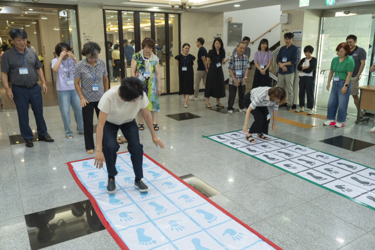 YTo1ODp7czo4OiJGaWxlTmFtZSI7czo0MDoiZWUzNjZlNWUtOWM2My00ZWNjLWE5MDAtZWFkMzQ0YzJiOWZkLmpwZyI7czoxMjoiRmlsZURhdGVUaW1lIjtpOjE3NTY1NDkyMzc7czo4OiJGaWxlU2l6ZSI7aToxNTMzMDI1O3M6ODoiRmlsZVR5cGUiO2k6MjtzOjg6Ik1pbWVUeXBlIjtzOjEwOiJpbWFnZS9qcGVnIjtzOjEzOiJTZWN0aW9uc0ZvdW5kIjtzOjMwOiJBTllfVEFHLCBJRkQwLCBUSFVNQk5BSUwsIEVYSUYiO3M6ODoiQ09NUFVURUQiO2E6OTp7czo0OiJodG1sIjtzOjI2OiJ3aWR0aD0iMTczMyIgaGVpZ2h0PSIxMTU1IiI7czo2OiJIZWlnaHQiO2k6MTE1NTtzOjU6IldpZHRoIjtpOjE3MzM7czo3OiJJc0NvbG9yIjtpOjE7czoxNzoiQnl0ZU9yZGVyTW90b3JvbGEiO2k6MDtzOjE1OiJBcGVydHVyZUZOdW1iZXIiO3M6NToiZi8yLjgiO3M6OToiQ29weXJpZ2h0IjtzOjQ6IllBQkMiO3M6MTg6IlRodW1ibmFpbC5GaWxlVHlwZSI7aToyO3M6MTg6IlRodW1ibmFpbC5NaW1lVHlwZSI7czoxMDoiaW1hZ2UvanBlZyI7fXM6NDoiTWFrZSI7czo0OiJTT05ZIjtzOjU6Ik1vZGVsIjtzOjg6IklMQ0UtN000IjtzOjExOiJYUmVzb2x1dGlvbiI7czo1OiIyNDAvMSI7czoxMToiWVJlc29sdXRpb24iO3M6NToiMjQwLzEiO3M6MTQ6IlJlc29sdXRpb25Vbml0IjtpOjI7czo4OiJTb2Z0d2FyZSI7czo1MjoiQWRvYmUgUGhvdG9zaG9wIExpZ2h0cm9vbSBDbGFzc2ljIDE0LjUuMSAoTWFjaW50b3NoKSI7czo4OiJEYXRlVGltZSI7czoxOToiMjAyNTowODozMCAxOToxNjowNiI7czo2OiJBcnRpc3QiO3M6NzoiWUFCQ19TRyI7czo5OiJDb3B5cmlnaHQiO3M6NDoiWUFCQyI7czoxNjoiRXhpZl9JRkRfUG9pbnRlciI7aToyNTQ7czo5OiJUSFVNQk5BSUwiO2E6Njp7czoxMToiQ29tcHJlc3Npb24iO2k6NjtzOjExOiJYUmVzb2x1dGlvbiI7czo0OiI3Mi8xIjtzOjExOiJZUmVzb2x1dGlvbiI7czo0OiI3Mi8xIjtzOjE0OiJSZXNvbHV0aW9uVW5pdCI7aToyO3M6MjE6IkpQRUdJbnRlcmNoYW5nZUZvcm1hdCI7aToxMDQwO3M6Mjc6IkpQRUdJbnRlcmNoYW5nZUZvcm1hdExlbmd0aCI7aToxOTI0MDt9czoxMjoiRXhwb3N1cmVUaW1lIjtzOjQ6IjEvNjAiO3M6NzoiRk51bWJlciI7czo1OiIyOC8xMCI7czoxNToiRXhwb3N1cmVQcm9ncmFtIjtpOjE7czoxNToiSVNPU3BlZWRSYXRpbmdzIjtpOjEyNTtzOjE5OiJVbmRlZmluZWRUYWc6MHg4ODMwIjtpOjI7czoxOToiVW5kZWZpbmVkVGFnOjB4ODgzMiI7aToxMjU7czoxMToiRXhpZlZlcnNpb24iO3M6NDoiMDIzMiI7czoxNjoiRGF0ZVRpbWVPcmlnaW5hbCI7czoxOToiMjAyNTowODozMCAxNTo1NjoxNSI7czoxNzoiRGF0ZVRpbWVEaWdpdGl6ZWQiO3M6MTk6IjIwMjU6MDg6MzAgMTU6NTY6MTUiO3M6MTk6IlVuZGVmaW5lZFRhZzoweDkwMTAiO3M6NjoiKzA5OjAwIjtzOjE5OiJVbmRlZmluZWRUYWc6MHg5MDExIjtzOjY6IiswOTowMCI7czoxOToiVW5kZWZpbmVkVGFnOjB4OTAxMiI7czo2OiIrMDk6MDAiO3M6MTc6IlNodXR0ZXJTcGVlZFZhbHVlIjtzOjE1OiI1OTA2ODkxLzEwMDAwMDAiO3M6MTM6IkFwZXJ0dXJlVmFsdWUiO3M6MTU6IjI5NzA4NTQvMTAwMDAwMCI7czoxNToiQnJpZ2h0bmVzc1ZhbHVlIjtzOjk6Ijc3MTQvMjU2MCI7czoxNzoiRXhwb3N1cmVCaWFzVmFsdWUiO3M6NDoiMC8xMCI7czoxNjoiTWF4QXBlcnR1cmVWYWx1ZSI7czo3OiI3NjAvMjU2IjtzOjEyOiJNZXRlcmluZ01vZGUiO2k6NTtzOjExOiJMaWdodFNvdXJjZSI7aTowO3M6NToiRmxhc2giO2k6MTM7czoxMToiRm9jYWxMZW5ndGgiO3M6NjoiMzAwLzEwIjtzOjE4OiJTdWJTZWNUaW1lT3JpZ2luYWwiO3M6MzoiMDM3IjtzOjE5OiJTdWJTZWNUaW1lRGlnaXRpemVkIjtzOjM6IjAzNyI7czoxMDoiQ29sb3JTcGFjZSI7aTo2NTUzNTtzOjIxOiJGb2NhbFBsYW5lWFJlc29sdXRpb24iO3M6MTQ6IjY0NDQ5MzM5LzMyNzY4IjtzOjIxOiJGb2NhbFBsYW5lWVJlc29sdXRpb24iO3M6MTQ6IjY0NDQ5MzM5LzMyNzY4IjtzOjI0OiJGb2NhbFBsYW5lUmVzb2x1dGlvblVuaXQiO2k6MztzOjEwOiJGaWxlU291cmNlIjtzOjE6IgMiO3M6OToiU2NlbmVUeXBlIjtzOjE6IgEiO3M6MTQ6IkN1c3RvbVJlbmRlcmVkIjtpOjA7czoxMjoiRXhwb3N1cmVNb2RlIjtpOjE7czoxMjoiV2hpdGVCYWxhbmNlIjtpOjE7czoxNjoiRGlnaXRhbFpvb21SYXRpbyI7czo1OiIxNi8xNiI7czoyMToiRm9jYWxMZW5ndGhJbjM1bW1GaWxtIjtpOjMwO3M6MTY6IlNjZW5lQ2FwdHVyZVR5cGUiO2k6MDtzOjg6IkNvbnRyYXN0IjtpOjA7czoxMDoiU2F0dXJhdGlvbiI7aTowO3M6OToiU2hhcnBuZXNzIjtpOjA7czoxOToiVW5kZWZpbmVkVGFnOjB4QTQzMiI7YTo0OntpOjA7czo2OiIyNDAvMTAiO2k6MTtzOjY6IjcwMC8xMCI7aToyO3M6NToiMjgvMTAiO2k6MztzOjU6IjI4LzEwIjt9czoxOToiVW5kZWZpbmVkVGFnOjB4QTQzNCI7czoyMToiRkUgMjQtNzBtbSBGMi44IEdNIElJIjt9