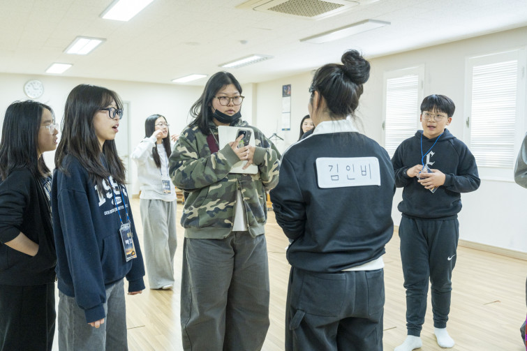 YTo1ODp7czo4OiJGaWxlTmFtZSI7czo0MDoiZWVmYzVjYTAtNTkzZC00YjkwLWIwMWYtYzU2MjQxNjZjMTgzLmpwZyI7czoxMjoiRmlsZURhdGVUaW1lIjtpOjE3NzA3MDQyNzM7czo4OiJGaWxlU2l6ZSI7aToxMzI5NTExO3M6ODoiRmlsZVR5cGUiO2k6MjtzOjg6Ik1pbWVUeXBlIjtzOjEwOiJpbWFnZS9qcGVnIjtzOjEzOiJTZWN0aW9uc0ZvdW5kIjtzOjMwOiJBTllfVEFHLCBJRkQwLCBUSFVNQk5BSUwsIEVYSUYiO3M6ODoiQ09NUFVURUQiO2E6OTp7czo0OiJodG1sIjtzOjI2OiJ3aWR0aD0iMTc1MiIgaGVpZ2h0PSIxMTY4IiI7czo2OiJIZWlnaHQiO2k6MTE2ODtzOjU6IldpZHRoIjtpOjE3NTI7czo3OiJJc0NvbG9yIjtpOjE7czoxNzoiQnl0ZU9yZGVyTW90b3JvbGEiO2k6MDtzOjE1OiJBcGVydHVyZUZOdW1iZXIiO3M6NToiZi80LjAiO3M6OToiQ29weXJpZ2h0IjtzOjQ6IllBQkMiO3M6MTg6IlRodW1ibmFpbC5GaWxlVHlwZSI7aToyO3M6MTg6IlRodW1ibmFpbC5NaW1lVHlwZSI7czoxMDoiaW1hZ2UvanBlZyI7fXM6NDoiTWFrZSI7czo0OiJTT05ZIjtzOjU6Ik1vZGVsIjtzOjg6IklMQ0UtN000IjtzOjExOiJYUmVzb2x1dGlvbiI7czo1OiIyNDAvMSI7czoxMToiWVJlc29sdXRpb24iO3M6NToiMjQwLzEiO3M6MTQ6IlJlc29sdXRpb25Vbml0IjtpOjI7czo4OiJTb2Z0d2FyZSI7czo1MjoiQWRvYmUgUGhvdG9zaG9wIExpZ2h0cm9vbSBDbGFzc2ljIDE1LjEuMSAoTWFjaW50b3NoKSI7czo4OiJEYXRlVGltZSI7czoxOToiMjAyNjowMjoxMCAxNDo1MjowMyI7czo2OiJBcnRpc3QiO3M6NzoiWUFCQ19TRyI7czo5OiJDb3B5cmlnaHQiO3M6NDoiWUFCQyI7czoxNjoiRXhpZl9JRkRfUG9pbnRlciI7aToyNTQ7czo5OiJUSFVNQk5BSUwiO2E6Njp7czoxMToiQ29tcHJlc3Npb24iO2k6NjtzOjExOiJYUmVzb2x1dGlvbiI7czo0OiI3Mi8xIjtzOjExOiJZUmVzb2x1dGlvbiI7czo0OiI3Mi8xIjtzOjE0OiJSZXNvbHV0aW9uVW5pdCI7aToyO3M6MjE6IkpQRUdJbnRlcmNoYW5nZUZvcm1hdCI7aToxMDQwO3M6Mjc6IkpQRUdJbnRlcmNoYW5nZUZvcm1hdExlbmd0aCI7aToxNDg2Mzt9czoxMjoiRXhwb3N1cmVUaW1lIjtzOjU6IjEvMjAwIjtzOjc6IkZOdW1iZXIiO3M6MzoiNC8xIjtzOjE1OiJFeHBvc3VyZVByb2dyYW0iO2k6MTtzOjE1OiJJU09TcGVlZFJhdGluZ3MiO2k6MTAwMDtzOjE5OiJVbmRlZmluZWRUYWc6MHg4ODMwIjtpOjI7czoxOToiVW5kZWZpbmVkVGFnOjB4ODgzMiI7aToxMDAwO3M6MTE6IkV4aWZWZXJzaW9uIjtzOjQ6IjAyMzIiO3M6MTY6IkRhdGVUaW1lT3JpZ2luYWwiO3M6MTk6IjIwMjY6MDI6MDggMTQ6NTU6MzAiO3M6MTc6IkRhdGVUaW1lRGlnaXRpemVkIjtzOjE5OiIyMDI2OjAyOjA4IDE0OjU1OjMwIjtzOjE5OiJVbmRlZmluZWRUYWc6MHg5MDEwIjtzOjY6IiswOTowMCI7czoxOToiVW5kZWZpbmVkVGFnOjB4OTAxMSI7czo2OiIrMDk6MDAiO3M6MTk6IlVuZGVmaW5lZFRhZzoweDkwMTIiO3M6NjoiKzA5OjAwIjtzOjE3OiJTaHV0dGVyU3BlZWRWYWx1ZSI7czoxNToiNzY0Mzg1Ni8xMDAwMDAwIjtzOjEzOiJBcGVydHVyZVZhbHVlIjtzOjM6IjQvMSI7czoxNToiQnJpZ2h0bmVzc1ZhbHVlIjtzOjk6IjYxMjQvMjU2MCI7czoxNzoiRXhwb3N1cmVCaWFzVmFsdWUiO3M6NDoiMC8xMCI7czoxNjoiTWF4QXBlcnR1cmVWYWx1ZSI7czo3OiI3NjAvMjU2IjtzOjEyOiJNZXRlcmluZ01vZGUiO2k6NTtzOjExOiJMaWdodFNvdXJjZSI7aTowO3M6NToiRmxhc2giO2k6MTY7czoxMToiRm9jYWxMZW5ndGgiO3M6NjoiMzMwLzEwIjtzOjE4OiJTdWJTZWNUaW1lT3JpZ2luYWwiO3M6MzoiOTM3IjtzOjE5OiJTdWJTZWNUaW1lRGlnaXRpemVkIjtzOjM6IjkzNyI7czoxMDoiQ29sb3JTcGFjZSI7aTo2NTUzNTtzOjIxOiJGb2NhbFBsYW5lWFJlc29sdXRpb24iO3M6MTQ6IjY0NDQ5MzM5LzMyNzY4IjtzOjIxOiJGb2NhbFBsYW5lWVJlc29sdXRpb24iO3M6MTQ6IjY0NDQ5MzM5LzMyNzY4IjtzOjI0OiJGb2NhbFBsYW5lUmVzb2x1dGlvblVuaXQiO2k6MztzOjEwOiJGaWxlU291cmNlIjtzOjE6IgMiO3M6OToiU2NlbmVUeXBlIjtzOjE6IgEiO3M6MTQ6IkN1c3RvbVJlbmRlcmVkIjtpOjA7czoxMjoiRXhwb3N1cmVNb2RlIjtpOjE7czoxMjoiV2hpdGVCYWxhbmNlIjtpOjA7czoxNjoiRGlnaXRhbFpvb21SYXRpbyI7czo1OiIxNi8xNiI7czoyMToiRm9jYWxMZW5ndGhJbjM1bW1GaWxtIjtpOjMzO3M6MTY6IlNjZW5lQ2FwdHVyZVR5cGUiO2k6MDtzOjg6IkNvbnRyYXN0IjtpOjE7czoxMDoiU2F0dXJhdGlvbiI7aToxO3M6OToiU2hhcnBuZXNzIjtpOjA7czoxOToiVW5kZWZpbmVkVGFnOjB4QTQzMiI7YTo0OntpOjA7czo2OiIyNDAvMTAiO2k6MTtzOjY6IjcwMC8xMCI7aToyO3M6NToiMjgvMTAiO2k6MztzOjU6IjI4LzEwIjt9czoxOToiVW5kZWZpbmVkVGFnOjB4QTQzNCI7czoyMToiRkUgMjQtNzBtbSBGMi44IEdNIElJIjt9