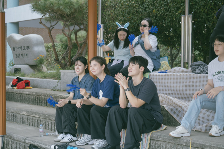 YTo1ODp7czo4OiJGaWxlTmFtZSI7czo0MDoiZWZhM2MxYjEtODEyYi00ZmU4LWJjZjgtZjBjYmJiYWM0MDQ2LmpwZyI7czoxMjoiRmlsZURhdGVUaW1lIjtpOjE3NjA1MTQyNjg7czo4OiJGaWxlU2l6ZSI7aToxNDY3NzQ5O3M6ODoiRmlsZVR5cGUiO2k6MjtzOjg6Ik1pbWVUeXBlIjtzOjEwOiJpbWFnZS9qcGVnIjtzOjEzOiJTZWN0aW9uc0ZvdW5kIjtzOjMwOiJBTllfVEFHLCBJRkQwLCBUSFVNQk5BSUwsIEVYSUYiO3M6ODoiQ09NUFVURUQiO2E6OTp7czo0OiJodG1sIjtzOjI2OiJ3aWR0aD0iMTc1MiIgaGVpZ2h0PSIxMTY4IiI7czo2OiJIZWlnaHQiO2k6MTE2ODtzOjU6IldpZHRoIjtpOjE3NTI7czo3OiJJc0NvbG9yIjtpOjE7czoxNzoiQnl0ZU9yZGVyTW90b3JvbGEiO2k6MDtzOjE1OiJBcGVydHVyZUZOdW1iZXIiO3M6NToiZi80LjAiO3M6OToiQ29weXJpZ2h0IjtzOjQ6IllBQkMiO3M6MTg6IlRodW1ibmFpbC5GaWxlVHlwZSI7aToyO3M6MTg6IlRodW1ibmFpbC5NaW1lVHlwZSI7czoxMDoiaW1hZ2UvanBlZyI7fXM6NDoiTWFrZSI7czo0OiJTT05ZIjtzOjU6Ik1vZGVsIjtzOjg6IklMQ0UtN000IjtzOjExOiJYUmVzb2x1dGlvbiI7czo1OiIyNDAvMSI7czoxMToiWVJlc29sdXRpb24iO3M6NToiMjQwLzEiO3M6MTQ6IlJlc29sdXRpb25Vbml0IjtpOjI7czo4OiJTb2Z0d2FyZSI7czo1MjoiQWRvYmUgUGhvdG9zaG9wIExpZ2h0cm9vbSBDbGFzc2ljIDE0LjUuMSAoTWFjaW50b3NoKSI7czo4OiJEYXRlVGltZSI7czoxOToiMjAyNToxMDoxMyAxMzozMDozNSI7czo2OiJBcnRpc3QiO3M6NzoiWUFCQ19TRyI7czo5OiJDb3B5cmlnaHQiO3M6NDoiWUFCQyI7czoxNjoiRXhpZl9JRkRfUG9pbnRlciI7aToyNTQ7czo5OiJUSFVNQk5BSUwiO2E6Njp7czoxMToiQ29tcHJlc3Npb24iO2k6NjtzOjExOiJYUmVzb2x1dGlvbiI7czo0OiI3Mi8xIjtzOjExOiJZUmVzb2x1dGlvbiI7czo0OiI3Mi8xIjtzOjE0OiJSZXNvbHV0aW9uVW5pdCI7aToyO3M6MjE6IkpQRUdJbnRlcmNoYW5nZUZvcm1hdCI7aToxMDQwO3M6Mjc6IkpQRUdJbnRlcmNoYW5nZUZvcm1hdExlbmd0aCI7aToxODAyMzt9czoxMjoiRXhwb3N1cmVUaW1lIjtzOjU6IjEvMjUwIjtzOjc6IkZOdW1iZXIiO3M6MzoiNC8xIjtzOjE1OiJFeHBvc3VyZVByb2dyYW0iO2k6MTtzOjE1OiJJU09TcGVlZFJhdGluZ3MiO2k6MjAwO3M6MTk6IlVuZGVmaW5lZFRhZzoweDg4MzAiO2k6MjtzOjE5OiJVbmRlZmluZWRUYWc6MHg4ODMyIjtpOjIwMDtzOjExOiJFeGlmVmVyc2lvbiI7czo0OiIwMjMyIjtzOjE2OiJEYXRlVGltZU9yaWdpbmFsIjtzOjE5OiIyMDI1OjEwOjEyIDE0OjE1OjQ0IjtzOjE3OiJEYXRlVGltZURpZ2l0aXplZCI7czoxOToiMjAyNToxMDoxMiAxNDoxNTo0NCI7czoxOToiVW5kZWZpbmVkVGFnOjB4OTAxMCI7czo2OiIrMDk6MDAiO3M6MTk6IlVuZGVmaW5lZFRhZzoweDkwMTEiO3M6NjoiKzA5OjAwIjtzOjE5OiJVbmRlZmluZWRUYWc6MHg5MDEyIjtzOjY6IiswOTowMCI7czoxNzoiU2h1dHRlclNwZWVkVmFsdWUiO3M6MTU6Ijc5NjU3ODQvMTAwMDAwMCI7czoxMzoiQXBlcnR1cmVWYWx1ZSI7czozOiI0LzEiO3M6MTU6IkJyaWdodG5lc3NWYWx1ZSI7czoxMDoiMTQwMzQvMjU2MCI7czoxNzoiRXhwb3N1cmVCaWFzVmFsdWUiO3M6NDoiMC8xMCI7czoxNjoiTWF4QXBlcnR1cmVWYWx1ZSI7czo4OiIxMDI0LzI1NiI7czoxMjoiTWV0ZXJpbmdNb2RlIjtpOjU7czoxMToiTGlnaHRTb3VyY2UiO2k6MDtzOjU6IkZsYXNoIjtpOjE2O3M6MTE6IkZvY2FsTGVuZ3RoIjtzOjY6IjcwMC8xMCI7czoxODoiU3ViU2VjVGltZU9yaWdpbmFsIjtzOjM6IjgxNiI7czoxOToiU3ViU2VjVGltZURpZ2l0aXplZCI7czozOiI4MTYiO3M6MTA6IkNvbG9yU3BhY2UiO2k6NjU1MzU7czoyMToiRm9jYWxQbGFuZVhSZXNvbHV0aW9uIjtzOjE0OiI2NDQ0OTMzOS8zMjc2OCI7czoyMToiRm9jYWxQbGFuZVlSZXNvbHV0aW9uIjtzOjE0OiI2NDQ0OTMzOS8zMjc2OCI7czoyNDoiRm9jYWxQbGFuZVJlc29sdXRpb25Vbml0IjtpOjM7czoxMDoiRmlsZVNvdXJjZSI7czoxOiIDIjtzOjk6IlNjZW5lVHlwZSI7czoxOiIBIjtzOjE0OiJDdXN0b21SZW5kZXJlZCI7aTowO3M6MTI6IkV4cG9zdXJlTW9kZSI7aToxO3M6MTI6IldoaXRlQmFsYW5jZSI7aToxO3M6MTY6IkRpZ2l0YWxab29tUmF0aW8iO3M6NToiMTYvMTYiO3M6MjE6IkZvY2FsTGVuZ3RoSW4zNW1tRmlsbSI7aTo3MDtzOjE2OiJTY2VuZUNhcHR1cmVUeXBlIjtpOjA7czo4OiJDb250cmFzdCI7aTowO3M6MTA6IlNhdHVyYXRpb24iO2k6MDtzOjk6IlNoYXJwbmVzcyI7aTowO3M6MTk6IlVuZGVmaW5lZFRhZzoweEE0MzIiO2E6NDp7aTowO3M6NjoiNzAwLzEwIjtpOjE7czo3OiIyMDAwLzEwIjtpOjI7czo1OiI0MC8xMCI7aTozO3M6NToiNDAvMTAiO31zOjE5OiJVbmRlZmluZWRUYWc6MHhBNDM0IjtzOjIwOiJGRSA3MC0yMDBtbSBGNCBHIE9TUyI7fQ==