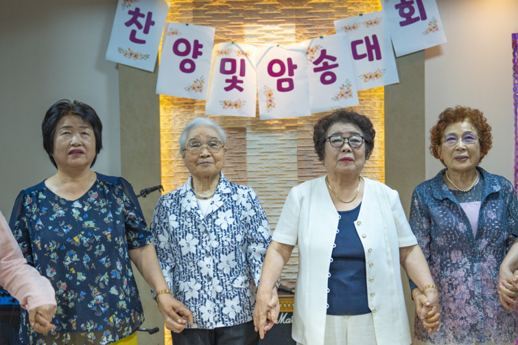 YTo1ODp7czo4OiJGaWxlTmFtZSI7czo0MDoiZjUzYmRiNjMtOGRjYy00ZjBiLTgxNmMtNTcwYzM4ZWJjNDIwLmpwZyI7czoxMjoiRmlsZURhdGVUaW1lIjtpOjE3NTEwMDAzNDU7czo4OiJGaWxlU2l6ZSI7aTo4NjcwNjQ7czo4OiJGaWxlVHlwZSI7aToyO3M6ODoiTWltZVR5cGUiO3M6MTA6ImltYWdlL2pwZWciO3M6MTM6IlNlY3Rpb25zRm91bmQiO3M6MzA6IkFOWV9UQUcsIElGRDAsIFRIVU1CTkFJTCwgRVhJRiI7czo4OiJDT01QVVRFRCI7YTo5OntzOjQ6Imh0bWwiO3M6MjU6IndpZHRoPSIxMTUyIiBoZWlnaHQ9Ijc2OCIiO3M6NjoiSGVpZ2h0IjtpOjc2ODtzOjU6IldpZHRoIjtpOjExNTI7czo3OiJJc0NvbG9yIjtpOjE7czoxNzoiQnl0ZU9yZGVyTW90b3JvbGEiO2k6MDtzOjE1OiJBcGVydHVyZUZOdW1iZXIiO3M6NToiZi8yLjgiO3M6OToiQ29weXJpZ2h0IjtzOjQ6IllBQkMiO3M6MTg6IlRodW1ibmFpbC5GaWxlVHlwZSI7aToyO3M6MTg6IlRodW1ibmFpbC5NaW1lVHlwZSI7czoxMDoiaW1hZ2UvanBlZyI7fXM6NDoiTWFrZSI7czo0OiJTT05ZIjtzOjU6Ik1vZGVsIjtzOjg6IklMQ0UtN000IjtzOjExOiJYUmVzb2x1dGlvbiI7czo1OiIyNDAvMSI7czoxMToiWVJlc29sdXRpb24iO3M6NToiMjQwLzEiO3M6MTQ6IlJlc29sdXRpb25Vbml0IjtpOjI7czo4OiJTb2Z0d2FyZSI7czo1MDoiQWRvYmUgUGhvdG9zaG9wIExpZ2h0cm9vbSBDbGFzc2ljIDE0LjQgKE1hY2ludG9zaCkiO3M6ODoiRGF0ZVRpbWUiO3M6MTk6IjIwMjU6MDY6MjcgMTM6NTY6MjgiO3M6NjoiQXJ0aXN0IjtzOjc6IllBQkNfU0ciO3M6OToiQ29weXJpZ2h0IjtzOjQ6IllBQkMiO3M6MTY6IkV4aWZfSUZEX1BvaW50ZXIiO2k6MjUyO3M6OToiVEhVTUJOQUlMIjthOjY6e3M6MTE6IkNvbXByZXNzaW9uIjtpOjY7czoxMToiWFJlc29sdXRpb24iO3M6NDoiNzIvMSI7czoxMToiWVJlc29sdXRpb24iO3M6NDoiNzIvMSI7czoxNDoiUmVzb2x1dGlvblVuaXQiO2k6MjtzOjIxOiJKUEVHSW50ZXJjaGFuZ2VGb3JtYXQiO2k6MTAzODtzOjI3OiJKUEVHSW50ZXJjaGFuZ2VGb3JtYXRMZW5ndGgiO2k6MjAzODY7fXM6MTI6IkV4cG9zdXJlVGltZSI7czo1OiIxLzE2MCI7czo3OiJGTnVtYmVyIjtzOjU6IjI4LzEwIjtzOjE1OiJFeHBvc3VyZVByb2dyYW0iO2k6MTtzOjE1OiJJU09TcGVlZFJhdGluZ3MiO2k6MjUwO3M6MTk6IlVuZGVmaW5lZFRhZzoweDg4MzAiO2k6MjtzOjE5OiJVbmRlZmluZWRUYWc6MHg4ODMyIjtpOjI1MDtzOjExOiJFeGlmVmVyc2lvbiI7czo0OiIwMjMyIjtzOjE2OiJEYXRlVGltZU9yaWdpbmFsIjtzOjE5OiIyMDI1OjA2OjI3IDExOjE3OjU0IjtzOjE3OiJEYXRlVGltZURpZ2l0aXplZCI7czoxOToiMjAyNTowNjoyNyAxMToxNzo1NCI7czoxOToiVW5kZWZpbmVkVGFnOjB4OTAxMCI7czo2OiIrMDk6MDAiO3M6MTk6IlVuZGVmaW5lZFRhZzoweDkwMTEiO3M6NjoiKzA5OjAwIjtzOjE5OiJVbmRlZmluZWRUYWc6MHg5MDEyIjtzOjY6IiswOTowMCI7czoxNzoiU2h1dHRlclNwZWVkVmFsdWUiO3M6MTU6IjczMjE5MjgvMTAwMDAwMCI7czoxMzoiQXBlcnR1cmVWYWx1ZSI7czoxNToiMjk3MDg1NC8xMDAwMDAwIjtzOjE1OiJCcmlnaHRuZXNzVmFsdWUiO3M6OToiNzQwNC8yNTYwIjtzOjE3OiJFeHBvc3VyZUJpYXNWYWx1ZSI7czo0OiIwLzEwIjtzOjE2OiJNYXhBcGVydHVyZVZhbHVlIjtzOjc6Ijc2MC8yNTYiO3M6MTI6Ik1ldGVyaW5nTW9kZSI7aTo1O3M6MTE6IkxpZ2h0U291cmNlIjtpOjA7czo1OiJGbGFzaCI7aToxMztzOjExOiJGb2NhbExlbmd0aCI7czo2OiI0MDAvMTAiO3M6MTg6IlN1YlNlY1RpbWVPcmlnaW5hbCI7czozOiI3OTciO3M6MTk6IlN1YlNlY1RpbWVEaWdpdGl6ZWQiO3M6MzoiNzk3IjtzOjEwOiJDb2xvclNwYWNlIjtpOjY1NTM1O3M6MjE6IkZvY2FsUGxhbmVYUmVzb2x1dGlvbiI7czoxNDoiNjQ0NDkzMzkvMzI3NjgiO3M6MjE6IkZvY2FsUGxhbmVZUmVzb2x1dGlvbiI7czoxNDoiNjQ0NDkzMzkvMzI3NjgiO3M6MjQ6IkZvY2FsUGxhbmVSZXNvbHV0aW9uVW5pdCI7aTozO3M6MTA6IkZpbGVTb3VyY2UiO3M6MToiAyI7czo5OiJTY2VuZVR5cGUiO3M6MToiASI7czoxNDoiQ3VzdG9tUmVuZGVyZWQiO2k6MDtzOjEyOiJFeHBvc3VyZU1vZGUiO2k6MTtzOjEyOiJXaGl0ZUJhbGFuY2UiO2k6MTtzOjE2OiJEaWdpdGFsWm9vbVJhdGlvIjtzOjU6IjE2LzE2IjtzOjIxOiJGb2NhbExlbmd0aEluMzVtbUZpbG0iO2k6NjA7czoxNjoiU2NlbmVDYXB0dXJlVHlwZSI7aTowO3M6ODoiQ29udHJhc3QiO2k6MDtzOjEwOiJTYXR1cmF0aW9uIjtpOjA7czo5OiJTaGFycG5lc3MiO2k6MDtzOjE5OiJVbmRlZmluZWRUYWc6MHhBNDMyIjthOjQ6e2k6MDtzOjY6IjI0MC8xMCI7aToxO3M6NjoiNzAwLzEwIjtpOjI7czo1OiIyOC8xMCI7aTozO3M6NToiMjgvMTAiO31zOjE5OiJVbmRlZmluZWRUYWc6MHhBNDM0IjtzOjIxOiJGRSAyNC03MG1tIEYyLjggR00gSUkiO30=