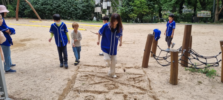 YTo1MDp7czo4OiJGaWxlTmFtZSI7czo0MToiZmE3MjMyNzktODQ0Yy00ZWI3LWJkZWItYWIyZmM2NmYyMzc5LmpwZWciO3M6MTI6IkZpbGVEYXRlVGltZSI7aToxNzMwMTc2NTE5O3M6ODoiRmlsZVNpemUiO2k6MzU0NDc3NjtzOjg6IkZpbGVUeXBlIjtpOjI7czo4OiJNaW1lVHlwZSI7czoxMDoiaW1hZ2UvanBlZyI7czoxMzoiU2VjdGlvbnNGb3VuZCI7czozMDoiQU5ZX1RBRywgSUZEMCwgVEhVTUJOQUlMLCBFWElGIjtzOjg6IkNPTVBVVEVEIjthOjEwOntzOjQ6Imh0bWwiO3M6MjY6IndpZHRoPSI0MDMyIiBoZWlnaHQ9IjE4MTYiIjtzOjY6IkhlaWdodCI7aToxODE2O3M6NToiV2lkdGgiO2k6NDAzMjtzOjc6IklzQ29sb3IiO2k6MTtzOjE3OiJCeXRlT3JkZXJNb3Rvcm9sYSI7aTowO3M6MTU6IkFwZXJ0dXJlRk51bWJlciI7czo1OiJmLzEuOCI7czoxODoiVGh1bWJuYWlsLkZpbGVUeXBlIjtpOjI7czoxODoiVGh1bWJuYWlsLk1pbWVUeXBlIjtzOjEwOiJpbWFnZS9qcGVnIjtzOjE2OiJUaHVtYm5haWwuSGVpZ2h0IjtpOjIzMDtzOjE1OiJUaHVtYm5haWwuV2lkdGgiO2k6NTEyO31zOjEwOiJJbWFnZVdpZHRoIjtpOjQwMzI7czoxMToiSW1hZ2VMZW5ndGgiO2k6MTgxNjtzOjQ6Ik1ha2UiO3M6Nzoic2Ftc3VuZyI7czo1OiJNb2RlbCI7czo4OiJTTS1HOTkxTiI7czoxMToiT3JpZW50YXRpb24iO2k6MTtzOjExOiJYUmVzb2x1dGlvbiI7czo0OiI3Mi8xIjtzOjExOiJZUmVzb2x1dGlvbiI7czo0OiI3Mi8xIjtzOjE0OiJSZXNvbHV0aW9uVW5pdCI7aToyO3M6ODoiU29mdHdhcmUiO3M6MTM6Ikc5OTFOS1NTNkdYSTIiO3M6ODoiRGF0ZVRpbWUiO3M6MTk6IjIwMjQ6MTA6MTMgMTU6MjU6MjAiO3M6MTY6IllDYkNyUG9zaXRpb25pbmciO2k6MTtzOjE2OiJFeGlmX0lGRF9Qb2ludGVyIjtpOjIyNjtzOjk6IlRIVU1CTkFJTCI7YTo4OntzOjEwOiJJbWFnZVdpZHRoIjtpOjUxMjtzOjExOiJJbWFnZUxlbmd0aCI7aToyMzA7czoxMToiQ29tcHJlc3Npb24iO2k6NjtzOjExOiJYUmVzb2x1dGlvbiI7czo0OiI3Mi8xIjtzOjExOiJZUmVzb2x1dGlvbiI7czo0OiI3Mi8xIjtzOjE0OiJSZXNvbHV0aW9uVW5pdCI7aToyO3M6MjE6IkpQRUdJbnRlcmNoYW5nZUZvcm1hdCI7aTo4NTA7czoyNzoiSlBFR0ludGVyY2hhbmdlRm9ybWF0TGVuZ3RoIjtpOjU3NjUxO31zOjEyOiJFeHBvc3VyZVRpbWUiO3M6NToiMS8zMTUiO3M6NzoiRk51bWJlciI7czo3OiIxODAvMTAwIjtzOjE1OiJFeHBvc3VyZVByb2dyYW0iO2k6MjtzOjE1OiJJU09TcGVlZFJhdGluZ3MiO2k6NTA7czoxMToiRXhpZlZlcnNpb24iO3M6NDoiMDIyMCI7czoxNjoiRGF0ZVRpbWVPcmlnaW5hbCI7czoxOToiMjAyNDoxMDoxMyAxNToyNToyMCI7czoxNzoiRGF0ZVRpbWVEaWdpdGl6ZWQiO3M6MTk6IjIwMjQ6MTA6MTMgMTU6MjU6MjAiO3M6MTk6IlVuZGVmaW5lZFRhZzoweDkwMTAiO3M6NjoiKzA5OjAwIjtzOjE5OiJVbmRlZmluZWRUYWc6MHg5MDExIjtzOjY6IiswOTowMCI7czoxNzoiU2h1dHRlclNwZWVkVmFsdWUiO3M6NToiMS8zMTUiO3M6MTM6IkFwZXJ0dXJlVmFsdWUiO3M6NzoiMTY5LzEwMCI7czoxNToiQnJpZ2h0bmVzc1ZhbHVlIjtzOjc6IjU5Ni8xMDAiO3M6MTc6IkV4cG9zdXJlQmlhc1ZhbHVlIjtzOjU6IjAvMTAwIjtzOjE2OiJNYXhBcGVydHVyZVZhbHVlIjtzOjc6IjE2OS8xMDAiO3M6MTI6Ik1ldGVyaW5nTW9kZSI7aToyO3M6NToiRmxhc2giO2k6MDtzOjExOiJGb2NhbExlbmd0aCI7czo3OiI1NDAvMTAwIjtzOjEwOiJTdWJTZWNUaW1lIjtzOjM6Ijg3NyI7czoxODoiU3ViU2VjVGltZU9yaWdpbmFsIjtzOjM6Ijg3NyI7czoxOToiU3ViU2VjVGltZURpZ2l0aXplZCI7czozOiI4NzciO3M6MTU6IkZsYXNoUGl4VmVyc2lvbiI7czo0OiIwMTAwIjtzOjEwOiJDb2xvclNwYWNlIjtpOjE7czoxNDoiRXhpZkltYWdlV2lkdGgiO2k6NDAzMjtzOjE1OiJFeGlmSW1hZ2VMZW5ndGgiO2k6MTgxNjtzOjEyOiJFeHBvc3VyZU1vZGUiO2k6MDtzOjEyOiJXaGl0ZUJhbGFuY2UiO2k6MDtzOjE2OiJEaWdpdGFsWm9vbVJhdGlvIjtzOjc6IjEwNC8xMDAiO3M6MjE6IkZvY2FsTGVuZ3RoSW4zNW1tRmlsbSI7aToyNjtzOjE2OiJTY2VuZUNhcHR1cmVUeXBlIjtpOjA7czoxMzoiSW1hZ2VVbmlxdWVJRCI7czoxMToiUjEyTExNRjAwU00iO30=