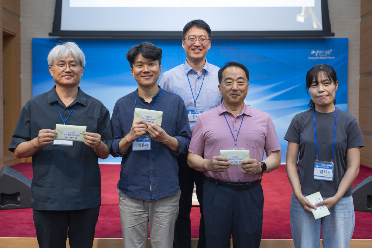 YTo1ODp7czo4OiJGaWxlTmFtZSI7czo0MDoiZmI4MGYzMzQtYjRjYy00MmYzLThhZTItMDE2NWE3YjIxYTY0LmpwZyI7czoxMjoiRmlsZURhdGVUaW1lIjtpOjE3NTY1NDkyMzQ7czo4OiJGaWxlU2l6ZSI7aToxMjI4MDQ1O3M6ODoiRmlsZVR5cGUiO2k6MjtzOjg6Ik1pbWVUeXBlIjtzOjEwOiJpbWFnZS9qcGVnIjtzOjEzOiJTZWN0aW9uc0ZvdW5kIjtzOjMwOiJBTllfVEFHLCBJRkQwLCBUSFVNQk5BSUwsIEVYSUYiO3M6ODoiQ09NUFVURUQiO2E6OTp7czo0OiJodG1sIjtzOjI2OiJ3aWR0aD0iMTczMyIgaGVpZ2h0PSIxMTU1IiI7czo2OiJIZWlnaHQiO2k6MTE1NTtzOjU6IldpZHRoIjtpOjE3MzM7czo3OiJJc0NvbG9yIjtpOjE7czoxNzoiQnl0ZU9yZGVyTW90b3JvbGEiO2k6MDtzOjE1OiJBcGVydHVyZUZOdW1iZXIiO3M6NToiZi8yLjgiO3M6OToiQ29weXJpZ2h0IjtzOjQ6IllBQkMiO3M6MTg6IlRodW1ibmFpbC5GaWxlVHlwZSI7aToyO3M6MTg6IlRodW1ibmFpbC5NaW1lVHlwZSI7czoxMDoiaW1hZ2UvanBlZyI7fXM6NDoiTWFrZSI7czo0OiJTT05ZIjtzOjU6Ik1vZGVsIjtzOjg6IklMQ0UtN000IjtzOjExOiJYUmVzb2x1dGlvbiI7czo1OiIyNDAvMSI7czoxMToiWVJlc29sdXRpb24iO3M6NToiMjQwLzEiO3M6MTQ6IlJlc29sdXRpb25Vbml0IjtpOjI7czo4OiJTb2Z0d2FyZSI7czo1MjoiQWRvYmUgUGhvdG9zaG9wIExpZ2h0cm9vbSBDbGFzc2ljIDE0LjUuMSAoTWFjaW50b3NoKSI7czo4OiJEYXRlVGltZSI7czoxOToiMjAyNTowODozMCAxOToxNjowMCI7czo2OiJBcnRpc3QiO3M6NzoiWUFCQ19TRyI7czo5OiJDb3B5cmlnaHQiO3M6NDoiWUFCQyI7czoxNjoiRXhpZl9JRkRfUG9pbnRlciI7aToyNTQ7czo5OiJUSFVNQk5BSUwiO2E6Njp7czoxMToiQ29tcHJlc3Npb24iO2k6NjtzOjExOiJYUmVzb2x1dGlvbiI7czo0OiI3Mi8xIjtzOjExOiJZUmVzb2x1dGlvbiI7czo0OiI3Mi8xIjtzOjE0OiJSZXNvbHV0aW9uVW5pdCI7aToyO3M6MjE6IkpQRUdJbnRlcmNoYW5nZUZvcm1hdCI7aToxMDQwO3M6Mjc6IkpQRUdJbnRlcmNoYW5nZUZvcm1hdExlbmd0aCI7aToxNjkyNTt9czoxMjoiRXhwb3N1cmVUaW1lIjtzOjQ6IjEvNjAiO3M6NzoiRk51bWJlciI7czo1OiIyOC8xMCI7czoxNToiRXhwb3N1cmVQcm9ncmFtIjtpOjE7czoxNToiSVNPU3BlZWRSYXRpbmdzIjtpOjIwMDtzOjE5OiJVbmRlZmluZWRUYWc6MHg4ODMwIjtpOjI7czoxOToiVW5kZWZpbmVkVGFnOjB4ODgzMiI7aToyMDA7czoxMToiRXhpZlZlcnNpb24iO3M6NDoiMDIzMiI7czoxNjoiRGF0ZVRpbWVPcmlnaW5hbCI7czoxOToiMjAyNTowODozMCAxNToxNTo0MiI7czoxNzoiRGF0ZVRpbWVEaWdpdGl6ZWQiO3M6MTk6IjIwMjU6MDg6MzAgMTU6MTU6NDIiO3M6MTk6IlVuZGVmaW5lZFRhZzoweDkwMTAiO3M6NjoiKzA5OjAwIjtzOjE5OiJVbmRlZmluZWRUYWc6MHg5MDExIjtzOjY6IiswOTowMCI7czoxOToiVW5kZWZpbmVkVGFnOjB4OTAxMiI7czo2OiIrMDk6MDAiO3M6MTc6IlNodXR0ZXJTcGVlZFZhbHVlIjtzOjE1OiI1OTA2ODkxLzEwMDAwMDAiO3M6MTM6IkFwZXJ0dXJlVmFsdWUiO3M6MTU6IjI5NzA4NTQvMTAwMDAwMCI7czoxNToiQnJpZ2h0bmVzc1ZhbHVlIjtzOjk6IjUzODQvMjU2MCI7czoxNzoiRXhwb3N1cmVCaWFzVmFsdWUiO3M6NDoiMC8xMCI7czoxNjoiTWF4QXBlcnR1cmVWYWx1ZSI7czo3OiI3NjAvMjU2IjtzOjEyOiJNZXRlcmluZ01vZGUiO2k6NTtzOjExOiJMaWdodFNvdXJjZSI7aTowO3M6NToiRmxhc2giO2k6MTM7czoxMToiRm9jYWxMZW5ndGgiO3M6NjoiNDMwLzEwIjtzOjE4OiJTdWJTZWNUaW1lT3JpZ2luYWwiO3M6MzoiMTIwIjtzOjE5OiJTdWJTZWNUaW1lRGlnaXRpemVkIjtzOjM6IjEyMCI7czoxMDoiQ29sb3JTcGFjZSI7aTo2NTUzNTtzOjIxOiJGb2NhbFBsYW5lWFJlc29sdXRpb24iO3M6MTQ6IjY0NDQ5MzM5LzMyNzY4IjtzOjIxOiJGb2NhbFBsYW5lWVJlc29sdXRpb24iO3M6MTQ6IjY0NDQ5MzM5LzMyNzY4IjtzOjI0OiJGb2NhbFBsYW5lUmVzb2x1dGlvblVuaXQiO2k6MztzOjEwOiJGaWxlU291cmNlIjtzOjE6IgMiO3M6OToiU2NlbmVUeXBlIjtzOjE6IgEiO3M6MTQ6IkN1c3RvbVJlbmRlcmVkIjtpOjA7czoxMjoiRXhwb3N1cmVNb2RlIjtpOjE7czoxMjoiV2hpdGVCYWxhbmNlIjtpOjE7czoxNjoiRGlnaXRhbFpvb21SYXRpbyI7czo1OiIxNi8xNiI7czoyMToiRm9jYWxMZW5ndGhJbjM1bW1GaWxtIjtpOjQzO3M6MTY6IlNjZW5lQ2FwdHVyZVR5cGUiO2k6MDtzOjg6IkNvbnRyYXN0IjtpOjA7czoxMDoiU2F0dXJhdGlvbiI7aTowO3M6OToiU2hhcnBuZXNzIjtpOjA7czoxOToiVW5kZWZpbmVkVGFnOjB4QTQzMiI7YTo0OntpOjA7czo2OiIyNDAvMTAiO2k6MTtzOjY6IjcwMC8xMCI7aToyO3M6NToiMjgvMTAiO2k6MztzOjU6IjI4LzEwIjt9czoxOToiVW5kZWZpbmVkVGFnOjB4QTQzNCI7czoyMToiRkUgMjQtNzBtbSBGMi44IEdNIElJIjt9